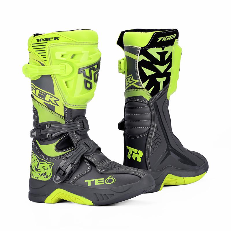 {"id":19,"admin_user_id":2,"product_brand_id":null,"sort":5,"url_key":"tr-mtr-te006-youth-motorcycle-boots-youth-mx-riding-boot","active":1,"is_new":1,"is_hot":0,"is_recommend":0,"is_temp":0,"add_date":202408,"attribute_category_id":1,"created_at":"2024-08-10 10:22:35","updated_at":"2024-11-14 09:12:25","video":null,"is_translate":0,"category_name":"\u0686\u06a9\u0645\u0647","art_no":null,"name":"\u0686\u06a9\u0645\u0647 \u0645\u0648\u062a\u0648\u0631 \u0633\u06cc\u06a9\u0644\u062a \u062c\u0648\u0627\u0646\u0627\u0646 TR MTR-TE006 \u0686\u06a9\u0645\u0647 \u0633\u0648\u0627\u0631\u06cc \u062c\u0648\u0627\u0646\u0627\u0646 MX","brief_content":"<p><span style=\"font-size: 18px;\" >\u0686\u06a9\u0645\u0647 \u0627\u06cc \u0628\u0631\u0627\u06cc \u06a9\u0648\u062f\u06a9\u0627\u0646 \u0633\u0648\u0627\u0631.<\/span><\/p><p><span style=\"font-size: 18px;\" >\u06cc\u06a9 \u0686\u06a9\u0645\u0647 \u0627\u0647\u0631\u0645\u06cc \u0648\u0631\u0648\u062f\u06cc\u060c \u0628\u0647\u062a\u0631\u06cc\u0646 \u0628\u0631\u0627\u06cc \u06a9\u0648\u062f\u06a9\u0627\u0646.<\/span><\/p><p style=\"margin-bottom: 0px; min-height: 1px; color: #171717; font-family: Industry; font-size: 16px; line-height: 2; outline: none !important;\" >&nbsp;<\/p>","content":"<p style=\"text-align: left;\" ><span style=\"font-size: 24px;\" ><strong>MTR-TE006  <span style=\"color: #e03e2d;\" >\u06a9\u0641\u0634 \u0628\u0686\u0647 \u06af\u0627\u0646\u0647 \u0645\u0648\u062a\u0648\u0631 \u06a9\u0631\u0627\u0633<\/span>                                                                          <\/strong><\/span><\/p><p style=\"text-align: left;\" ><span style=\"font-size: 24px;\" ><strong>\u0628\u0631\u0627\u06cc \u06a9\u0627\u0648\u0634\u06af\u0631\u0627\u0646 \u062c\u0648\u0627\u0646 \u0637\u0631\u0627\u062d\u06cc \u0634\u062f\u0647 \u062a\u0627 \u0648\u0627\u0631\u062f \u0645\u0627\u062c\u0631\u0627\u062c\u0648\u06cc\u06cc \u0647\u0627\u06cc \u062e\u0627\u0631\u062c \u0627\u0632 \u062c\u0627\u062f\u0647 \u0634\u0648\u0646\u062f.<\/strong><\/span><\/p><p style=\"text-align: left;\" ><strong><span style=\"font-size: 18px;\" >\u0627\u06cc\u0646  <span style=\"color: #e03e2d;\" >\u0628\u0648\u062a \u0628\u0686\u0647 \u0645\u0648\u062a\u0648\u0631 \u0633\u06cc\u06a9\u0644\u062a<\/span>  \u0627\u0632 \u0645\u0648\u0627\u062f TPU \u0628\u0627 \u06a9\u06cc\u0641\u06cc\u062a \u0628\u0627\u0644\u0627 \u0633\u0627\u062e\u062a\u0647 \u0634\u062f\u0647 \u0627\u0633\u062a\u060c \u0645\u0642\u0627\u0648\u0645 \u062f\u0631 \u0628\u0631\u0627\u0628\u0631 \u0633\u0627\u06cc\u0634 \u0648 \u0636\u0631\u0628\u0647 \u0645\u0642\u0627\u0648\u0645 \u0627\u0633\u062a\u060c \u0628\u0633\u06cc\u0627\u0631 \u067e\u0634\u062a\u06cc\u0628\u0627\u0646\u06cc \u0645\u06cc \u0634\u0648\u062f \u0648 \u0628\u0647 \u0637\u0648\u0631 \u0645\u0648\u062b\u0631 \u0627\u0632 \u067e\u0627\u06cc \u06a9\u0648\u062f\u06a9\u0627\u0646 \u062f\u0631 \u0628\u0631\u0627\u0628\u0631 \u0622\u0633\u06cc\u0628 \u0645\u062d\u0627\u0641\u0638\u062a \u0645\u06cc \u06a9\u0646\u062f. \u062f\u0631 \u0639\u06cc\u0646 \u062d\u0627\u0644\u060c \u0637\u0631\u0627\u062d\u06cc \u0686\u06a9\u0645\u0647\u060c \u0633\u0631\u0632\u0646\u062f\u0647 \u0648 \u0641\u0639\u0627\u0644 \u0628\u0648\u062f\u0646 \u06a9\u0648\u062f\u06a9\u0627\u0646 \u0631\u0627 \u0646\u06cc\u0632 \u062f\u0631 \u0646\u0638\u0631 \u0645\u06cc \u06af\u06cc\u0631\u062f\u060c \u0628\u0627 \u0627\u0633\u062a\u0641\u0627\u062f\u0647 \u0627\u0632 \u0628\u0631\u0634 \u0645\u0646\u0627\u0633\u0628 \u067e\u0627 \u0648 \u0637\u0631\u0627\u062d\u06cc \u0628\u0633\u062a\u0647 \u0642\u0627\u0628\u0644 \u062a\u0646\u0638\u06cc\u0645\u060c \u0637\u0631\u0627\u062d\u06cc \u0645\u0646\u062d\u0635\u0631 \u0628\u0647 \u0641\u0631\u062f \u0632\u06cc\u0631\u0647 \u0647\u0645\u0631\u0627\u0647 \u0628\u0627 \u0686\u0633\u0628\u0646\u062f\u06af\u06cc \u0639\u0627\u0644\u06cc\u060c \u0686\u0647 \u062c\u0627\u062f\u0647 \u062e\u06cc\u0633 \u0628\u0627\u0634\u062f \u0648 \u0686\u0647 \u0645\u0633\u06cc\u0631 \u0646\u0627\u0647\u0645\u0648\u0627\u0631\u060c \u0645\u06cc \u062a\u0648\u0627\u0646\u062f \u0628\u0633\u06cc\u0627\u0631 \u0639\u0627\u0644\u06cc \u0628\u0627\u0634\u062f. \u06a9\u0634\u0634 \u0648 \u062b\u0628\u0627\u062a\u060c \u0628\u0647 \u0637\u0648\u0631\u06cc \u06a9\u0647 \u06a9\u0648\u062f\u06a9\u0627\u0646 \u0645\u06cc \u062a\u0648\u0627\u0646\u0646\u062f \u0622\u0632\u0627\u062f\u0627\u0646\u0647 \u062a\u0631 \u0633\u0648\u0627\u0631 \u0634\u0648\u0646\u062f. \u062f\u0631 \u0639\u06cc\u0646 \u062d\u0627\u0644\u060c \u062b\u0628\u0627\u062a \u0648 \u0627\u06cc\u0645\u0646\u06cc \u0645\u062d\u0627\u0641\u0638 \u0686\u06a9\u0645\u0647 \u0631\u0627 \u0646\u06cc\u0632 \u062a\u0636\u0645\u06cc\u0646 \u0645\u06cc \u06a9\u0646\u062f.<\/span><\/strong><\/p><div class=\"det_pic_content clearfix mceTmpl\" ><div class=\"\" ><ul id=\"list_three\" class=\"list\" ><li><div><strong><a><img src='\/storage\/uploads\/images\/202408\/10\/1723256365_50Us0ZHssH.jpg'alt=\"#\" \/><\/a><\/strong><div><strong><a>\u0686\u0631\u0645 \u0645\u06cc\u06a9\u0631\u0648\u0641\u06cc\u0628\u0631 \u0628\u0627 \u06a9\u06cc\u0641\u06cc\u062a \u0628\u0627\u0644\u0627 + \u0622\u0633\u062a\u0631 \u0646\u0631\u0645 \u062a\u0646\u0641\u0633\u06cc\u060c \u067e\u0648\u0634\u06cc\u062f\u0646 \u0628\u0627 \u06a9\u06cc\u0641\u06cc\u062a \u0628\u0627\u0644\u0627 \u0631\u0627\u062d\u062a \u062a\u0631 \u0627\u0633\u062a<\/a><\/strong><div>\u0686\u0631\u0645 \u0645\u06cc\u06a9\u0631\u0648\u0641\u06cc\u0628\u0631 \u0645\u0642\u0627\u0648\u0645 \u062f\u0631 \u0628\u0631\u0627\u0628\u0631 \u0633\u0627\u06cc\u0634 \u0628\u0627 \u06a9\u06cc\u0641\u06cc\u062a \u0628\u0627\u0644\u0627\u060c \u0645\u0642\u0627\u0648\u0645\u062a \u062f\u0631 \u0628\u0631\u0627\u0628\u0631 \u0633\u0627\u06cc\u0634 \u0648 \u067e\u0627\u0631\u06af\u06cc \u0628\u0627\u062f\u0648\u0627\u0645\u060c \u0686\u0631\u0645 \u0642\u0648\u06cc\u060c \u0628\u0633\u06cc\u0627\u0631 \u0633\u062e\u062a\u060c \u0628\u0627 \u0645\u0642\u0627\u0648\u0645\u062a \u062f\u0631 \u0628\u0631\u0627\u0628\u0631 \u0633\u0627\u06cc\u0634 \u0639\u0627\u0644\u06cc\u060c \u0645\u0642\u0627\u0648\u0645\u062a \u062f\u0631 \u0628\u0631\u0627\u0628\u0631 \u067e\u06cc\u0631\u06cc \u0646\u0627\u06cc\u0644\u0648\u0646 \u062f\u0627\u062e\u0644\u06cc\u060c \u067e\u0627\u0647\u0627\u06cc \u0646\u0631\u0645 \u0648 \u0631\u0627\u062d\u062a \u0631\u0627 \u0627\u0646\u062a\u062e\u0627\u0628 \u06a9\u0646\u06cc\u062f.<\/div><div>\u0644\u0627\u06cc\u0647 \u0628\u0627\u0644\u0634\u062a\u06a9 \u0627\u0633\u0641\u0646\u062c\u06cc \u0646\u0631\u0645 \u062f\u0631 \u062f\u0627\u062e\u0644 \u0636\u062e\u06cc\u0645 \u0634\u062f\u0647 \u0627\u0633\u062a \u0648 \u0645\u062d\u0627\u0641\u0638 \u062a\u0646\u0641\u0633\u06cc \u062f\u0648 \u0637\u0631\u0641\u0647 \u0627\u0633\u062a \u062a\u0627 \u0639\u0645\u0644\u06a9\u0631\u062f \u0645\u062d\u0627\u0641\u0638\u062a\u06cc \u067e\u0627 \u0631\u0627 \u062a\u0642\u0648\u06cc\u062a \u06a9\u0646\u062f\u060c \u062f\u0631 \u062d\u0627\u0644\u06cc \u06a9\u0647 \u0686\u06a9\u0645\u0647 \u0631\u0627 \u067e\u06cc\u0686\u06cc\u062f\u0647 \u062a\u0631\u060c \u0631\u0627\u062d\u062a \u062a\u0631 \u0648 \u0642\u0627\u0628\u0644 \u062a\u0646\u0641\u0633 \u062a\u0631 \u0645\u06cc \u06a9\u0646\u062f\u060c \u0628\u0647 \u0637\u0648\u0631 \u0645\u0648\u062b\u0631 \u0646\u06cc\u0631\u0648\u06cc \u0636\u0631\u0628\u0647 \u0631\u0627 \u062c\u0630\u0628 \u0645\u06cc \u06a9\u0646\u062f\u060c \u0622\u0633\u06cc\u0628 \u0636\u0631\u0628\u0647 \u0631\u0627 \u06a9\u0627\u0647\u0634 \u0645\u06cc \u062f\u0647\u062f\u060c \u0646\u0631\u0645 \u0648 \u0646\u0631\u0645 \u0645\u06cc \u06a9\u0646\u062f. \u0631\u0627\u062d\u062a \u0648 \u0622\u0647\u0633\u062a\u0647 \u067e\u0627 \u0631\u0627 \u0628\u0628\u0646\u062f\u06cc\u062f \u0648 \u0622\u0646 \u0631\u0627 \u0628\u0631\u0627\u06cc \u0645\u062f\u062a \u0637\u0648\u0644\u0627\u0646\u06cc \u0628\u062f\u0648\u0646 \u062e\u0633\u062a\u06af\u06cc \u0628\u067e\u0648\u0634\u06cc\u062f \u0648 \u062a\u062c\u0631\u0628\u0647 \u0633\u0648\u0627\u0631\u06cc \u0631\u0627\u062d\u062a \u062a\u0631\u06cc \u0631\u0627 \u0628\u0631\u0627\u06cc \u067e\u0627 \u0641\u0631\u0627\u0647\u0645 \u06a9\u0646\u06cc\u062f.<\/div><\/div><\/div><\/li><li><div class=\"column\" ><a class=\"image\" ><img src='\/storage\/uploads\/images\/202408\/10\/1723256382_MeObJ5lixb.jpg'alt=\"#\" \/><\/a><div class=\"wrap\" ><a class=\"title\" >\u0633\u06af\u06a9 \u0647\u0627\u06cc \u0642\u0627\u0628\u0644 \u062a\u0646\u0638\u06cc\u0645 \u0631\u0627\u062d\u062a + \u0637\u0631\u0627\u062d\u06cc \u0628\u0633\u062a\u0647 \u0634\u062f\u0646<\/a><div class=\"text\" >\u0633\u0647 \u06af\u0631\u0648\u0647 \u0627\u0632 \u0633\u06af\u06a9\u0647\u0627\u06cc \u0645\u062a\u062d\u0631\u06a9 \u0648 \u0637\u0631\u0627\u062d\u06cc \u0628\u0633\u062a\u0647 \u0634\u062f\u0646 \u0631\u0627 \u0645\u06cc\u067e\u0630\u06cc\u0631\u062f\u060c \u062a\u0646\u0638\u06cc\u0645 \u0622\u0633\u0627\u0646 \u0648 \u067e\u0648\u0634\u06cc\u062f\u0646 \u0622\u0633\u0627\u0646 \u0646\u06cc\u0632 \u0622\u0633\u0627\u0646 \u0627\u0633\u062a\u060c \u0627\u0645\u0627 \u0647\u0645\u0686\u0646\u06cc\u0646 \u0628\u0627\u0639\u062b \u0645\u06cc\u0634\u0648\u062f \u0686\u06a9\u0645\u0647\u0647\u0627 \u0628\u0633\u062a\u0647 \u0634\u062f\u0646 \u062e\u0648\u0628\u06cc \u062f\u0627\u0634\u062a\u0647 \u0628\u0627\u0634\u0646\u062f\u060c \u0627\u0635\u0637\u06a9\u0627\u06a9 \u062f\u0631\u0631\u0641\u062a\u06af\u06cc \u0646\u0627\u0634\u06cc \u0627\u0632 \u0636\u0631\u0628\u0647 \u0631\u0627 \u06a9\u0627\u0647\u0634 \u0645\u06cc\u062f\u0647\u062f.<\/div><\/div><\/div><\/li><li><div class=\"column\" ><a class=\"image\" ><img src='\/storage\/uploads\/images\/202408\/10\/1723256398_auiV3UuTAj.jpg'alt=\"#\" \/><\/a><div class=\"wrap\" ><a class=\"title\" >\u062d\u0641\u0627\u0638\u062a \u0628\u0631\u062a\u0631 TPU \u0628\u0631\u0627\u06cc SHIN PALTE \u0648 Medial Plate<\/a><div class=\"text\" >TPU \u0646\u0648\u0639\u06cc \u0645\u0627\u062f\u0647 \u0628\u0627 \u06a9\u0627\u0631\u0627\u06cc\u06cc \u0628\u0627\u0644\u0627 \u0627\u0633\u062a\u060c \u0628\u0627 \u0645\u0642\u0627\u0648\u0645\u062a \u0628\u0633\u06cc\u0627\u0631 \u0639\u0627\u0644\u06cc \u062f\u0631 \u0628\u0631\u0627\u0628\u0631 \u0636\u0631\u0628\u0647\u060c \u0645\u0642\u0627\u0648\u0645\u062a \u062f\u0631 \u0628\u0631\u0627\u0628\u0631 \u067e\u0627\u0631\u06af\u06cc \u0648 \u062c\u0630\u0628 \u0634\u0648\u06a9 \u0648 \u0633\u0627\u06cc\u0631 \u0648\u06cc\u0698\u06af\u06cc \u0647\u0627.<\/div><div class=\"text\" ><div class=\"text\" >\u0628\u0647 \u0637\u0648\u0631 \u0645\u0648\u062b\u0631 \u062f\u0631 \u0628\u0631\u0627\u0628\u0631 \u0636\u0631\u0628\u0647 \u0648 \u0633\u0627\u06cc\u0634 \u062e\u0627\u0631\u062c\u06cc \u0645\u0642\u0627\u0648\u0645\u062a \u06a9\u0646\u06cc\u062f\u060c \u0637\u0648\u0644 \u0639\u0645\u0631 \u0686\u06a9\u0645\u0647 \u0647\u0627 \u0631\u0627 \u0627\u0641\u0632\u0627\u06cc\u0634 \u062f\u0647\u06cc\u062f \u0648 \u062f\u0631 \u0639\u06cc\u0646 \u062d\u0627\u0644 \u067e\u0634\u062a\u06cc\u0628\u0627\u0646\u06cc \u067e\u0627\u06cc\u062f\u0627\u0631 \u0648 \u062a\u062c\u0631\u0628\u0647 \u067e\u0648\u0634\u06cc\u062f\u0646 \u0631\u0627\u062d\u062a \u0631\u0627 \u0627\u0631\u0627\u0626\u0647 \u062f\u0647\u06cc\u062f.<\/div><\/div><\/div><\/div><\/li><li><p>&nbsp;<\/p><\/li><\/ul><div class=\"dadasfs\" style=\"margin-top: 20px;\" ><div class=\"det_pic_content clearfix mceTmpl\" ><div class=\"\" ><ul id=\"list_three\" class=\"list\" ><li><div class=\"column\" ><a class=\"image\" ><img src='\/storage\/uploads\/images\/202408\/10\/1723256410_LhFTuJDKYS.jpg'alt=\"#\" \/><\/a><div class=\"wrap\" ><a class=\"title\" >\u0634\u06cc\u0641\u062a\u0631 TPU \u0645\u0642\u0627\u0648\u0645 \u062f\u0631 \u0628\u0631\u0627\u0628\u0631 \u0633\u0627\u06cc\u0634 + \u0645\u062d\u0627\u0641\u0638 \u067e\u06cc \u0648\u06cc \u0633\u06cc \u0636\u062e\u06cc\u0645 \u067e\u0627\u0634\u0646\u0647 \u067e\u0627<\/a><div class=\"text\" >\u0635\u0641\u062d\u0647 TPU Medial \u0627\u0632 \u062a\u0632\u0631\u06cc\u0642 TPU\u060c \u0637\u0631\u0627\u062d\u06cc \u067e\u0648\u0634\u0634 \u062c\u0627\u0645\u0639\u060c \u0645\u0642\u0627\u0648\u0645 \u062f\u0631 \u0628\u0631\u0627\u0628\u0631 \u0633\u0627\u06cc\u0634 \u0648 \u0628\u0627\u062f\u0648\u0627\u0645 \u0633\u0627\u062e\u062a\u0647 \u0634\u062f\u0647 \u0627\u0633\u062a\u060c \u0636\u0631\u0628\u0647 \u0631\u0627 \u06a9\u0627\u0647\u0634 \u0645\u06cc \u062f\u0647\u062f\u060c \u0648 \u0644\u0645\u0633 \u062a\u063a\u06cc\u06cc\u0631 \u062f\u0646\u062f\u0647 \u0631\u0627 \u0627\u0641\u0632\u0627\u06cc\u0634 \u0645\u06cc \u062f\u0647\u062f \u0648 \u0639\u0645\u0631 \u0645\u0641\u06cc\u062f \u0686\u06a9\u0645\u0647 \u0631\u0627 \u0627\u0641\u0632\u0627\u06cc\u0634 \u0645\u06cc \u062f\u0647\u062f.<\/div><div class=\"text\" >\u062d\u0641\u0627\u0638\u062a \u0636\u062e\u06cc\u0645 \u067e\u0627\u0634\u0646\u0647 \u062c\u0644\u0648 \u0648 \u0639\u0642\u0628 \u062f\u0631 \u0628\u0631\u0627\u0628\u0631 \u0636\u0631\u0628\u0647 \u0648 \u0628\u0631\u062e\u0648\u0631\u062f \u067e\u0627\u060c \u0645\u062d\u0627\u0641\u0638\u062a \u0645\u0648\u062b\u0631 \u0627\u0632 \u0627\u06cc\u0645\u0646\u06cc \u067e\u0627.<\/div><\/div><\/div><\/li><li><div class=\"column\" ><a class=\"image\" ><img src='\/storage\/uploads\/images\/202408\/10\/1723256421_3Pxpg3cytt.jpg'alt=\"#\" \/><\/a><div class=\"wrap\" ><a class=\"title\" >\u0647\u0631 \u062f\u0648 \u0642\u0633\u0645\u062a \u0628\u0627\u0644\u0627 \u0648 \u067e\u0627\u0634\u0646\u0647 \u062f\u0627\u0631\u0627\u06cc \u0686\u06cc\u0646\u0647\u0627\u06cc \u0627\u0644\u0627\u0633\u062a\u06cc\u06a9 \u0628\u0631\u0627\u06cc \u0627\u0641\u0632\u0627\u06cc\u0634 \u0627\u0646\u0639\u0637\u0627\u0641\u067e\u0630\u06cc\u0631\u06cc \u0648 \u0631\u0627\u062d\u062a\u06cc \u0647\u0633\u062a\u0646\u062f<\/a><div class=\"text\" >\u0645\u0642\u0627\u0648\u0645\u062a \u062f\u0631 \u0628\u0631\u0627\u0628\u0631 \u0633\u0627\u06cc\u0634 \u0648 \u067e\u0627\u0631\u06af\u06cc \u0628\u0627\u062f\u0648\u0627\u0645\u060c \u0628\u0631\u0627\u06cc \u0633\u0648\u0627\u0631\u0627\u0646 \u062f\u0631 \u0641\u0631\u0622\u06cc\u0646\u062f \u0633\u0648\u0627\u0631\u06cc \u06cc\u0627 \u067e\u06cc\u0627\u062f\u0647 \u0631\u0648\u06cc \u0628\u0631\u0627\u06cc \u0627\u0631\u0627\u0626\u0647 \u06cc\u06a9 \u062a\u062c\u0631\u0628\u0647 \u0631\u0627\u062d\u062a\u06cc \u062e\u0648\u0628\u060c \u0628\u06cc\u0634\u062a\u0631 \u0628\u0631\u0627\u06cc \u0628\u0647\u0628\u0648\u062f \u06a9\u0634\u0634 \u0648 \u0627\u0646\u0639\u0637\u0627\u0641 \u067e\u0630\u06cc\u0631\u06cc \u067e\u0627\u060c \u06a9\u0627\u0647\u0634 \u063a\u0644 \u0648 \u0632\u0646\u062c\u06cc\u0631 \u0642\u0633\u0645\u062a \u0647\u0627\u06cc \u062e\u0645\u0634\u06cc \u0641\u0639\u0627\u0644 \u0633\u0648\u0627\u0631\u06cc<\/div><\/div><\/div><\/li><li><div class=\"column\" ><a class=\"image\" ><img src='\/storage\/uploads\/images\/202408\/10\/1723256429_HOWiVE3Kpn.jpg'alt=\"#\" \/><\/a><div class=\"wrap\" ><a class=\"title\" >\u0632\u06cc\u0631\u0647 \u06a9\u0627\u0645\u067e\u0648\u0632\u06cc\u062a \u0628\u0627 \u0686\u06af\u0627\u0644\u06cc \u0628\u0627\u0644\u0627\u060c \u0636\u062f \u0644\u063a\u0632\u0634\u060c \u0686\u0633\u0628\u0646\u062f\u06af\u06cc \u0642\u0648\u06cc  <\/a><div class=\"text\" >\u0632\u06cc\u0631\u0647 \u0644\u0627\u0633\u062a\u06cc\u06a9\u06cc \u0636\u062f \u0644\u063a\u0632\u0634\u060c \u0633\u0628\u06a9 \u0648 \u0646\u0631\u0645\u060c \u0627\u062d\u0633\u0627\u0633 \u0622\u0631\u0627\u0645\u0634 \u0648 \u0631\u0627\u062d\u062a\u06cc\u060c \u0645\u0642\u0627\u0648\u0645\u062a \u062f\u0631 \u0628\u0631\u0627\u0628\u0631 \u0633\u0627\u06cc\u0634 \u0648 \u0645\u0642\u0627\u0648\u0645\u062a \u062f\u0631 \u0628\u0631\u0627\u0628\u0631 \u062e\u0645\u0634. \u0686\u0647 \u062f\u0631 \u062c\u0627\u062f\u0647 \u0647\u0627\u06cc \u06a9\u0648\u0647\u0633\u062a\u0627\u0646\u06cc \u0646\u0627\u0647\u0645\u0648\u0627\u0631 \u0648 \u0686\u0647 \u062f\u0631 \u0645\u0627\u0633\u0647 \u0647\u0627\u06cc \u0634\u06cc\u0628 \u062f\u0627\u0631\u060c \u0639\u0645\u0644\u06a9\u0631\u062f \u0636\u062f \u0644\u063a\u0632\u0634 \u0648 \u0686\u0633\u0628\u0646\u062f\u06af\u06cc \u0639\u0627\u0644\u06cc\u060c \u0642\u0648\u06cc \u0648 \u0645\u0642\u0627\u0648\u0645 \u062f\u0631 \u0628\u0631\u0627\u0628\u0631 \u0633\u0627\u06cc\u0634 \u0646\u06cc\u0632 \u062f\u0627\u0631\u062f. \u0637\u0631\u0627\u062d\u06cc \u0628\u0631\u062c\u0633\u062a\u0647 \u06a9\u0641\u060c \u0627\u0641\u0632\u0627\u06cc\u0634 \u0627\u0635\u0637\u06a9\u0627\u06a9 \u0686\u0633\u0628\u0646\u062f\u06af\u06cc\u060c \u0686\u0633\u0628\u0646\u062f\u06af\u06cc \u067e\u0627\u06cc\u062f\u0627\u0631\u060c \u062c\u0627\u062f\u0647 \u062e\u06cc\u0633 \u0627\u0632 \u062d\u0631\u06a9\u062a \u0631\u0648 \u0628\u0647 \u062c\u0644\u0648 \u062a\u0631\u0633\u06cc \u0646\u062f\u0627\u0631\u062f.<\/div><\/div><\/div><\/li><\/ul><div class=\"dadasfs\" style=\"margin-top: 20px;\" ><p>&nbsp;<\/p><\/div><\/div><\/div><\/div><\/div><\/div>","content_1":null,"content_2":null,"content_3":null,"content_4":null,"content_5":null,"content_6":null,"content_7":null,"content_8":null,"content_9":null,"content_10":null,"m_content":"<p><img src=\"\/storage\/uploads\/images\/202408\/10\/1723256449_9r6YteTC37.jpg\" \/><img src=\"\/storage\/uploads\/images\/202408\/10\/1723256450_psBu9G9WKW.jpg\" \/><img src=\"\/storage\/uploads\/images\/202408\/10\/1723256451_2uu9yoPkix.jpg\" \/><img src=\"\/storage\/uploads\/images\/202408\/10\/1723256452_0dtpu0Z4Yf.jpg\" \/><img src=\"\/storage\/uploads\/images\/202408\/10\/1723256454_d52tJ9SkAk.jpg\" \/><img src=\"\/storage\/uploads\/images\/202408\/10\/1723256458_TxuInqq2Pc.jpg\" \/><img src=\"\/storage\/uploads\/images\/202408\/10\/1723256459_nzkKoj7ORu.jpg\" \/><\/p>","attribute":null,"title":null,"keywords":null,"description":null,"translations":[{"id":112,"product_id":19,"locale":"ar","name":"TR MTR-TE006 \u0623\u062d\u0630\u064a\u0629 \u0627\u0644\u062f\u0631\u0627\u062c\u0627\u062a \u0627\u0644\u0646\u0627\u0631\u064a\u0629 \u0644\u0644\u0634\u0628\u0627\u0628 MX \u0631\u0643\u0648\u0628 \u0627\u0644\u062a\u0645\u0647\u064a\u062f","brief_content":"<p><span style=\"font-size: 18px;\" >\u062d\u0630\u0627\u0621 \u0644\u0644\u0623\u0637\u0641\u0627\u0644 \u0631\u0627\u064a\u062f\u0631.<\/span><\/p><p><span style=\"font-size: 18px;\" >\u062d\u0630\u0627\u0621 \u0630\u0648 \u0631\u0627\u0641\u0639\u0629 \u062f\u062e\u0648\u0644\u060c \u0627\u0644\u0623\u0641\u0636\u0644 \u0644\u0644\u0623\u0637\u0641\u0627\u0644.<\/span><\/p><p style=\"margin-bottom: 0px; min-height: 1px; color: #171717; font-family: Industry; font-size: 16px; line-height: 2; outline: none !important;\" >&nbsp;<\/p>","content":"<p style=\"text-align: left;\" ><span style=\"font-size: 24px;\" ><strong>MTR-TE006  <span style=\"color: #e03e2d;\" >\u062d\u0630\u0627\u0621 \u0645\u0648\u062a\u0648\u0643\u0631\u0648\u0633 \u0644\u0644\u0623\u0637\u0641\u0627\u0644<\/span>                                                                          <\/strong><\/span><\/p><p style=\"text-align: left;\" ><span style=\"font-size: 24px;\" ><strong>\u0645\u0635\u0645\u0645\u0629 \u0644\u0644\u0645\u0633\u062a\u0643\u0634\u0641\u064a\u0646 \u0627\u0644\u0635\u063a\u0627\u0631 \u0644\u0644\u0634\u0631\u0648\u0639 \u0641\u064a \u0645\u063a\u0627\u0645\u0631\u0627\u062a \u0639\u0644\u0649 \u0627\u0644\u0637\u0631\u0642 \u0627\u0644\u0648\u0639\u0631\u0629.<\/strong><\/span><\/p><p style=\"text-align: left;\" ><strong><span style=\"font-size: 18px;\" >\u0647\u0630\u0627  <span style=\"color: #e03e2d;\" >\u062d\u0630\u0627\u0621 \u062f\u0631\u0627\u062c\u0629 \u0646\u0627\u0631\u064a\u0629 \u0644\u0644\u0623\u0637\u0641\u0627\u0644<\/span>  \u0645\u0635\u0646\u0648\u0639 \u0645\u0646 \u0645\u0627\u062f\u0629 TPU \u0639\u0627\u0644\u064a\u0629 \u0627\u0644\u062c\u0648\u062f\u0629\u060c \u0648\u0645\u0642\u0627\u0648\u0645 \u0644\u0644\u0627\u0647\u062a\u0631\u0627\u0621 \u0648\u0645\u0642\u0627\u0648\u0645 \u0644\u0644\u0635\u062f\u0645\u0627\u062a\u060c \u0648\u0645\u062f\u0639\u0648\u0645 \u0644\u0644\u063a\u0627\u064a\u0629\u060c \u0648\u064a\u062d\u0645\u064a \u0628\u0634\u0643\u0644 \u0641\u0639\u0627\u0644 \u0623\u0642\u062f\u0627\u0645 \u0627\u0644\u0623\u0637\u0641\u0627\u0644 \u0645\u0646 \u0627\u0644\u0625\u0635\u0627\u0628\u0629. \u0648\u0641\u064a \u0627\u0644\u0648\u0642\u062a \u0646\u0641\u0633\u0647\u060c \u064a\u0623\u062e\u0630 \u062a\u0635\u0645\u064a\u0645 \u0627\u0644\u062d\u0630\u0627\u0621 \u0623\u064a\u0636\u064b\u0627 \u0641\u064a \u0627\u0644\u0627\u0639\u062a\u0628\u0627\u0631 \u062d\u064a\u0648\u064a\u0629 \u0627\u0644\u0623\u0637\u0641\u0627\u0644 \u0648\u0646\u0634\u0627\u0637\u0647\u0645\u060c \u0648\u0630\u0644\u0643 \u0628\u0627\u0633\u062a\u062e\u062f\u0627\u0645 \u0642\u0635\u0629 \u0627\u0644\u0642\u062f\u0645 \u0627\u0644\u0645\u0644\u0627\u0626\u0645\u0629 \u0648\u062a\u0635\u0645\u064a\u0645 \u0627\u0644\u0625\u063a\u0644\u0627\u0642 \u0627\u0644\u0642\u0627\u0628\u0644 \u0644\u0644\u062a\u0639\u062f\u064a\u0644\u060c \u0648\u062a\u0635\u0645\u064a\u0645 \u0627\u0644\u0646\u0639\u0644 \u0627\u0644\u0641\u0631\u064a\u062f \u062c\u0646\u0628\u064b\u0627 \u0625\u0644\u0649 \u062c\u0646\u0628 \u0645\u0639 \u0642\u0628\u0636\u0629 \u0645\u0645\u062a\u0627\u0632\u0629\u060c \u0633\u0648\u0627\u0621 \u0643\u0627\u0646 \u0637\u0631\u064a\u0642\u064b\u0627 \u0645\u0628\u0644\u0644\u0627\u064b \u0623\u0648 \u0637\u0631\u064a\u0642\u064b\u0627 \u0648\u0639\u0631\u064b\u0627\u060c \u064a\u0645\u0643\u0646 \u0623\u0646 \u064a\u0648\u0641\u0631 \u0645\u0645\u062a\u0627\u0632\u064b\u0627. \u0627\u0644\u062c\u0631 \u0648\u0627\u0644\u062b\u0628\u0627\u062a\u060c \u062d\u062a\u0649 \u064a\u062a\u0645\u0643\u0646 \u0627\u0644\u0623\u0637\u0641\u0627\u0644 \u0645\u0646 \u0627\u0644\u0631\u0643\u0648\u0628 \u0628\u062d\u0631\u064a\u0629 \u0623\u0643\u0628\u0631. \u0648\u0641\u064a \u0627\u0644\u0648\u0642\u062a \u0646\u0641\u0633\u0647\u060c \u064a\u0636\u0645\u0646 \u0623\u064a\u0636\u064b\u0627 \u062b\u0628\u0627\u062a \u0627\u0644\u062d\u0630\u0627\u0621 \u0648\u0633\u0644\u0627\u0645\u062a\u0647 \u0627\u0644\u0648\u0642\u0627\u0626\u064a\u0629.<\/span><\/strong><\/p><div class=\"det_pic_content clearfix mceTmpl\" ><div class=\"\" ><ul id=\"list_three\" class=\"list\" ><li><div><strong><a><img src='\/storage\/uploads\/images\/202408\/10\/1723256365_50Us0ZHssH.jpg'alt=\"#\" \/><\/a><\/strong><div><strong><a>\u062c\u0644\u062f \u0645\u0646 \u0627\u0644\u0623\u0644\u064a\u0627\u0641 \u0627\u0644\u062f\u0642\u064a\u0642\u0629 \u0639\u0627\u0644\u064a \u0627\u0644\u062c\u0648\u062f\u0629 + \u0628\u0637\u0627\u0646\u0629 \u0646\u0627\u0639\u0645\u0629 \u0645\u0633\u0627\u0645\u064a\u0629\u060c \u062c\u0648\u062f\u0629 \u0639\u0627\u0644\u064a\u0629 \u0639\u0646\u062f \u0627\u0644\u0627\u0631\u062a\u062f\u0627\u0621 \u0623\u0643\u062b\u0631 \u0631\u0627\u062d\u0629<\/a><\/strong><div>\u0627\u062e\u062a\u0631 \u062c\u0644\u062f\u064b\u0627 \u0645\u0642\u0627\u0648\u0645\u064b\u0627 \u0644\u0644\u062a\u0622\u0643\u0644 \u0645\u0646 \u0627\u0644\u0623\u0644\u064a\u0627\u0641 \u0627\u0644\u062f\u0642\u064a\u0642\u0629 \u0639\u0627\u0644\u064a \u0627\u0644\u062c\u0648\u062f\u0629\u060c \u0648\u0645\u0642\u0627\u0648\u0645\u064b\u0627 \u0645\u062a\u064a\u0646\u064b\u0627 \u0644\u0644\u062a\u0622\u0643\u0644 \u0648\u0627\u0644\u062a\u0645\u0632\u0642\u060c \u062c\u0644\u062f \u0642\u0648\u064a\u060c \u0642\u0648\u064a \u0644\u0644\u063a\u0627\u064a\u0629\u060c \u0645\u0639 \u0645\u0642\u0627\u0648\u0645\u0629 \u0645\u0645\u062a\u0627\u0632\u0629 \u0644\u0644\u062a\u0622\u0643\u0644\u060c \u062c\u0632\u0621 \u062f\u0627\u062e\u0644\u064a \u0645\u0646 \u0627\u0644\u0646\u0627\u064a\u0644\u0648\u0646 \u0627\u0644\u0645\u0642\u0627\u0648\u0645 \u0644\u0644\u0634\u064a\u062e\u0648\u062e\u0629\u060c \u0627\u0633\u062a\u0645\u062a\u0639 \u0628\u0623\u0642\u062f\u0627\u0645 \u0646\u0627\u0639\u0645\u0629 \u0648\u0645\u0631\u064a\u062d\u0629.<\/div><div>\u0637\u0628\u0642\u0629 \u0627\u0644\u0648\u0633\u0627\u062f\u0629 \u0627\u0644\u0625\u0633\u0641\u0646\u062c\u064a\u0629 \u0627\u0644\u0646\u0627\u0639\u0645\u0629 \u0633\u0645\u064a\u0643\u0629 \u0645\u0646 \u0627\u0644\u062f\u0627\u062e\u0644\u060c \u0648\u0627\u0644\u062d\u0645\u0627\u064a\u0629 \u0627\u0644\u0645\u0633\u0627\u0645\u064a\u0629 \u0630\u0627\u062a \u0634\u0642\u064a\u0646 \u0644\u062a\u0642\u0648\u064a\u0629 \u0648\u0638\u064a\u0641\u0629 \u0627\u0644\u062d\u0645\u0627\u064a\u0629 \u0644\u0644\u0642\u062f\u0645\u060c \u0645\u0639 \u062c\u0639\u0644 \u0627\u0644\u062d\u0630\u0627\u0621 \u0623\u0643\u062b\u0631 \u0644\u0641\u064b\u0627\u060c \u0648\u0645\u0631\u064a\u062d\u064b\u0627 \u0648\u0645\u0633\u0627\u0645\u064a\u064b\u0627\u060c \u0648\u064a\u0645\u062a\u0635 \u0642\u0648\u0629 \u0627\u0644\u062a\u0623\u062b\u064a\u0631 \u0628\u0634\u0643\u0644 \u0641\u0639\u0627\u0644\u060c \u0648\u064a\u0642\u0644\u0644 \u0645\u0646 \u0623\u0636\u0631\u0627\u0631 \u0627\u0644\u0635\u062f\u0645\u0627\u062a\u060c \u0648\u0646\u0627\u0639\u0645 \u0648\u0645\u0633\u0627\u0645\u064a. \u064a\u0646\u0627\u0633\u0628 \u0627\u0644\u0642\u062f\u0645 \u0628\u0634\u0643\u0644 \u0645\u0631\u064a\u062d \u0648\u0628\u0637\u064a\u0621\u060c \u0648\u064a\u0645\u0643\u0646 \u0627\u0631\u062a\u062f\u0627\u0624\u0647 \u0644\u0641\u062a\u0631\u0629 \u0637\u0648\u064a\u0644\u0629 \u062f\u0648\u0646 \u062a\u0639\u0628\u060c \u0645\u0645\u0627 \u064a\u0648\u0641\u0631 \u062a\u062c\u0631\u0628\u0629 \u0631\u0643\u0648\u0628 \u0623\u0643\u062b\u0631 \u0631\u0627\u062d\u0629 \u0644\u0644\u0642\u062f\u0645.<\/div><\/div><\/div><\/li><li><div class=\"column\" ><a class=\"image\" ><img src='\/storage\/uploads\/images\/202408\/10\/1723256382_MeObJ5lixb.jpg'alt=\"#\" \/><\/a><div class=\"wrap\" ><a class=\"title\" >\u0623\u0628\u0627\u0632\u064a\u0645 \u0645\u0631\u064a\u062d\u0629 \u0642\u0627\u0628\u0644\u0629 \u0644\u0644\u062a\u0639\u062f\u064a\u0644 + \u062a\u0635\u0645\u064a\u0645 \u0625\u063a\u0644\u0627\u0642<\/a><div class=\"text\" >\u064a\u0639\u062a\u0645\u062f \u0639\u0644\u0649 \u062b\u0644\u0627\u062b \u0645\u062c\u0645\u0648\u0639\u0627\u062a \u0645\u0646 \u0627\u0644\u0623\u0628\u0627\u0632\u064a\u0645 \u0627\u0644\u0645\u062a\u062d\u0631\u0643\u0629 \u0648\u062a\u0635\u0645\u064a\u0645 \u0627\u0644\u0625\u063a\u0644\u0627\u0642\u060c \u0633\u0647\u0644 \u0627\u0644\u062a\u0639\u062f\u064a\u0644 \u0648\u0633\u0647\u0644 \u0627\u0644\u0627\u0631\u062a\u062f\u0627\u0621 \u0643\u0645\u0627 \u0623\u0646\u0647 \u0633\u0647\u0644 \u0627\u0644\u062e\u0644\u0639\u060c \u0648\u0644\u0643\u0646\u0647 \u0623\u064a\u0636\u064b\u0627 \u064a\u062c\u0639\u0644 \u0627\u0644\u0623\u062d\u0630\u064a\u0629 \u0630\u0627\u062a \u0625\u063a\u0644\u0627\u0642 \u062c\u064a\u062f\u060c \u0648\u064a\u0642\u0644\u0644 \u0645\u0646 \u0627\u0644\u0627\u062d\u062a\u0643\u0627\u0643 \u0627\u0644\u0646\u0627\u062a\u062c \u0639\u0646 \u0627\u0644\u0635\u062f\u0645\u0627\u062a.<\/div><\/div><\/div><\/li><li><div class=\"column\" ><a class=\"image\" ><img src='\/storage\/uploads\/images\/202408\/10\/1723256398_auiV3UuTAj.jpg'alt=\"#\" \/><\/a><div class=\"wrap\" ><a class=\"title\" >\u062d\u0645\u0627\u064a\u0629 \u0641\u0627\u0626\u0642\u0629 \u0645\u0646 \u0645\u0627\u062f\u0629 TPU \u0644\u0640 SHIN PALTE \u0648\u0627\u0644\u0644\u0648\u062d\u0629 \u0627\u0644\u0645\u062a\u0648\u0633\u0637\u0629<\/a><div class=\"text\" >TPU \u0647\u0648 \u0646\u0648\u0639 \u0645\u0646 \u0627\u0644\u0645\u0648\u0627\u062f \u0639\u0627\u0644\u064a\u0629 \u0627\u0644\u0623\u062f\u0627\u0621\u060c \u0645\u0639 \u0645\u0642\u0627\u0648\u0645\u0629 \u0639\u0627\u0644\u064a\u0629 \u0645\u0645\u062a\u0627\u0632\u0629 \u0644\u0644\u0635\u062f\u0645\u0627\u062a\u060c \u0648\u0645\u0642\u0627\u0648\u0645\u0629 \u0627\u0644\u062a\u0645\u0632\u0642 \u0648\u0627\u0645\u062a\u0635\u0627\u0635 \u0627\u0644\u0635\u062f\u0645\u0627\u062a \u0648\u062e\u0635\u0627\u0626\u0635 \u0623\u062e\u0631\u0649.<\/div><div class=\"text\" ><div class=\"text\" >\u064a\u0642\u0627\u0648\u0645 \u0628\u0634\u0643\u0644 \u0641\u0639\u0627\u0644 \u0627\u0644\u062a\u0623\u062b\u064a\u0631 \u0627\u0644\u062e\u0627\u0631\u062c\u064a \u0648\u0627\u0644\u062a\u0622\u0643\u0644\u060c \u0648\u064a\u0637\u064a\u0644 \u0639\u0645\u0631 \u062e\u062f\u0645\u0629 \u0627\u0644\u0623\u062d\u0630\u064a\u0629 \u0645\u0639 \u062a\u0648\u0641\u064a\u0631 \u062f\u0639\u0645 \u062b\u0627\u0628\u062a \u0648\u062a\u062c\u0631\u0628\u0629 \u0627\u0631\u062a\u062f\u0627\u0621 \u0645\u0631\u064a\u062d\u0629.<\/div><\/div><\/div><\/div><\/li><li><p>&nbsp;<\/p><\/li><\/ul><div class=\"dadasfs\" style=\"margin-top: 20px;\" ><div class=\"det_pic_content clearfix mceTmpl\" ><div class=\"\" ><ul id=\"list_three\" class=\"list\" ><li><div class=\"column\" ><a class=\"image\" ><img src='\/storage\/uploads\/images\/202408\/10\/1723256410_LhFTuJDKYS.jpg'alt=\"#\" \/><\/a><div class=\"wrap\" ><a class=\"title\" >\u0646\u0627\u0642\u0644 \u062d\u0631\u0643\u0629 \u0645\u0646 \u0645\u0627\u062f\u0629 TPU \u0645\u0642\u0627\u0648\u0645 \u0644\u0644\u0627\u0647\u062a\u0631\u0627\u0621 + \u062d\u0645\u0627\u064a\u0629 \u0633\u0645\u064a\u0643\u0629 \u0645\u0646 \u0645\u0627\u062f\u0629 PVC \u0644\u0644\u0643\u0639\u0628<\/a><div class=\"text\" >\u0644\u0648\u062d\u0629 TPU \u0627\u0644\u0645\u062a\u0648\u0633\u0637\u0629 \u0645\u0635\u0646\u0648\u0639\u0629 \u0645\u0646 \u062d\u0642\u0646 TPU\u060c \u062a\u0635\u0645\u064a\u0645 \u062a\u063a\u0637\u064a\u0629 \u0634\u0627\u0645\u0644\u0629\u060c \u0645\u0642\u0627\u0648\u0645 \u0644\u0644\u0627\u0647\u062a\u0631\u0627\u0621 \u0648\u0645\u062a\u064a\u0646\u060c \u064a\u0628\u0637\u0626 \u0627\u0644\u062a\u0623\u062b\u064a\u0631\u060c \u0648\u064a\u0639\u0632\u0632 \u0644\u0645\u0633\u0629 \u062a\u063a\u064a\u064a\u0631 \u0627\u0644\u062a\u0631\u0648\u0633 \u0648\u064a\u0632\u064a\u062f \u0645\u0646 \u0639\u0645\u0631 \u062e\u062f\u0645\u0629 \u0627\u0644\u062d\u0630\u0627\u0621.<\/div><div class=\"text\" >\u0643\u0639\u0628 \u0623\u0645\u0627\u0645\u064a \u0648\u062e\u0644\u0641\u064a \u0633\u0645\u064a\u0643 \u0644\u062d\u0645\u0627\u064a\u0629 \u0623\u0635\u0627\u0628\u0639 \u0627\u0644\u0642\u062f\u0645 \u0645\u0646 \u0627\u0644\u0631\u0643\u0644 \u0648\u0627\u0644\u0627\u0635\u0637\u062f\u0627\u0645\u060c \u0648\u062d\u0645\u0627\u064a\u0629 \u0641\u0639\u0627\u0644\u0629 \u0644\u0633\u0644\u0627\u0645\u0629 \u0627\u0644\u0642\u062f\u0645.<\/div><\/div><\/div><\/li><li><div class=\"column\" ><a class=\"image\" ><img src='\/storage\/uploads\/images\/202408\/10\/1723256421_3Pxpg3cytt.jpg'alt=\"#\" \/><\/a><div class=\"wrap\" ><a class=\"title\" >\u064a\u062d\u062a\u0648\u064a \u0643\u0644 \u0645\u0646 \u0627\u0644\u062c\u0632\u0621 \u0627\u0644\u0639\u0644\u0648\u064a \u0648\u0627\u0644\u0643\u0639\u0628 \u0639\u0644\u0649 \u0637\u064a\u0627\u062a \u0645\u0631\u0646\u0629 \u0644\u0632\u064a\u0627\u062f\u0629 \u0627\u0644\u0644\u064a\u0648\u0646\u0629 \u0648\u0627\u0644\u0631\u0627\u062d\u0629<\/a><div class=\"text\" >\u0645\u0642\u0627\u0648\u0645\u0629 \u0645\u062a\u064a\u0646\u0629 \u0644\u0644\u062a\u0622\u0643\u0644 \u0648\u0627\u0644\u062a\u0645\u0632\u0642\u060c \u0644\u0644\u0631\u0627\u0643\u0628\u064a\u0646 \u0623\u062b\u0646\u0627\u0621 \u0627\u0644\u0631\u0643\u0648\u0628 \u0623\u0648 \u0627\u0644\u0645\u0634\u064a \u0644\u062a\u0648\u0641\u064a\u0631 \u062a\u062c\u0631\u0628\u0629 \u0631\u0627\u062d\u0629 \u062c\u064a\u062f\u0629\u060c \u0648\u0627\u0644\u0645\u0632\u064a\u062f \u0644\u062a\u062d\u0633\u064a\u0646 \u062a\u0645\u062f\u064a\u062f \u0648\u0645\u0631\u0648\u0646\u0629 \u0627\u0644\u0642\u062f\u0645\u060c \u0648\u062a\u0642\u0644\u064a\u0644 \u0623\u063a\u0644\u0627\u0644 \u0623\u062c\u0632\u0627\u0621 \u0627\u0644\u0627\u0646\u062d\u0646\u0627\u0621 \u0627\u0644\u0646\u0634\u0637\u0629 \u0645\u0646 \u0627\u0644\u0631\u0643\u0648\u0628<\/div><\/div><\/div><\/li><li><div class=\"column\" ><a class=\"image\" ><img src='\/storage\/uploads\/images\/202408\/10\/1723256429_HOWiVE3Kpn.jpg'alt=\"#\" \/><\/a><div class=\"wrap\" ><a class=\"title\" >\u0646\u0639\u0644 \u0645\u0631\u0643\u0628 \u0639\u0627\u0644\u064a \u0627\u0644\u0643\u062b\u0627\u0641\u0629\u060c \u0645\u0636\u0627\u062f \u0644\u0644\u0627\u0646\u0632\u0644\u0627\u0642\u060c \u0642\u0628\u0636\u0629 \u0642\u0648\u064a\u0629  <\/a><div class=\"text\" >\u0646\u0639\u0644 \u0645\u0637\u0627\u0637\u064a \u0645\u0636\u0627\u062f \u0644\u0644\u0627\u0646\u0632\u0644\u0627\u0642\u060c \u062e\u0641\u064a\u0641 \u0648\u0646\u0627\u0639\u0645\u060c \u064a\u0634\u0639\u0631 \u0628\u0627\u0644\u0627\u0633\u062a\u0631\u062e\u0627\u0621 \u0648\u0627\u0644\u0631\u0627\u062d\u0629\u060c \u0648\u0645\u0642\u0627\u0648\u0645 \u0644\u0644\u062a\u0622\u0643\u0644 \u0648\u0645\u0642\u0627\u0648\u0645 \u0644\u0644\u0627\u0646\u0632\u0644\u0627\u0642. \u0633\u0648\u0627\u0621 \u0639\u0644\u0649 \u0627\u0644\u0637\u0631\u0642 \u0627\u0644\u062c\u0628\u0644\u064a\u0629 \u0627\u0644\u0648\u0639\u0631\u0629 \u0623\u0648 \u0627\u0644\u0631\u0645\u0627\u0644 \u0634\u062f\u064a\u062f\u0629 \u0627\u0644\u0627\u0646\u062d\u062f\u0627\u0631\u060c \u0641\u0647\u064a \u062a\u062a\u0645\u062a\u0639 \u0623\u064a\u0636\u064b\u0627 \u0628\u0623\u062f\u0627\u0621 \u0645\u0645\u062a\u0627\u0632 \u0636\u062f \u0627\u0644\u0627\u0646\u0632\u0644\u0627\u0642 \u0648\u0627\u0644\u0625\u0645\u0633\u0627\u0643\u060c \u0648\u0642\u0648\u064a \u0648\u0645\u0642\u0627\u0648\u0645 \u0644\u0644\u062a\u0622\u0643\u0644. \u062a\u0635\u0645\u064a\u0645 \u0645\u0646\u0642\u0648\u0634 \u0639\u0644\u0649 \u0627\u0644\u0646\u0639\u0644\u060c \u064a\u0632\u064a\u062f \u0645\u0646 \u0627\u062d\u062a\u0643\u0627\u0643 \u0627\u0644\u0627\u0644\u062a\u0635\u0627\u0642\u060c \u0642\u0628\u0636\u0629 \u062b\u0627\u0628\u062a\u0629\u060c \u0627\u0644\u0637\u0631\u064a\u0642 \u0627\u0644\u0645\u0628\u0644\u0644 \u0644\u0627 \u064a\u062e\u0627\u0641 \u0645\u0646 \u0627\u0644\u062a\u062d\u0631\u0643 \u0644\u0644\u0623\u0645\u0627\u0645.<\/div><\/div><\/div><\/li><\/ul><div class=\"dadasfs\" style=\"margin-top: 20px;\" ><p>&nbsp;<\/p><\/div><\/div><\/div><\/div><\/div><\/div>","m_content":null,"attribute":null,"title":null,"keywords":null,"description":null},{"id":107,"product_id":19,"locale":"de","name":"TR MTR-TE006 JUGEND-MOTORRADSTIEFEL JUGEND-MX-REITSTIEFEL","brief_content":"<p><span style=\"font-size: 18px;\" >Ein Stiefel f\u00fcr Kinderreiter.<\/span><\/p><p><span style=\"font-size: 18px;\" >Ein Einstiegsstiefel, ideal f\u00fcr Kinder.<\/span><\/p><p style=\"margin-bottom: 0px; min-height: 1px; color: #171717; font-family: Industry; font-size: 16px; line-height: 2; outline: none !important;\" >&nbsp;<\/p>","content":"<p style=\"text-align: left;\" ><span style=\"font-size: 24px;\" ><strong>MTR-TE006  <span style=\"color: #e03e2d;\" >MOTOCROSS-KINDERSTIEFEL<\/span>                                                                          <\/strong><\/span><\/p><p style=\"text-align: left;\" ><span style=\"font-size: 24px;\" ><strong>Entwickelt f\u00fcr junge Entdecker, die sich auf Abenteuer abseits der Stra\u00dfe begeben m\u00f6chten.<\/strong><\/span><\/p><p style=\"text-align: left;\" ><strong><span style=\"font-size: 18px;\" >Das  <span style=\"color: #e03e2d;\" >MOTORRAD-KINDERSTIEFEL<\/span>  besteht aus hochwertigem TPU-Material, ist verschlei\u00dffest und schlagfest, stark gest\u00fctzt und sch\u00fctzt Kinderf\u00fc\u00dfe wirksam vor Verletzungen. Gleichzeitig ber\u00fccksichtigt das Design des Stiefels auch die Lebendigkeit und Aktivit\u00e4t der Kinder. Durch den passenden Fu\u00dfschnitt und das verstellbare Verschlussdesign kann das einzigartige Sohlendesign in Kombination mit hervorragendem Grip, egal ob auf nasser Stra\u00dfe oder holprigem Weg, hervorragende Ergebnisse erzielen Traktion und Stabilit\u00e4t, damit Kinder freier fahren k\u00f6nnen. Gleichzeitig sorgt es f\u00fcr Stabilit\u00e4t und Schutzsicherheit des Stiefels.<\/span><\/strong><\/p><div class=\"det_pic_content clearfix mceTmpl\" ><div class=\"\" ><ul id=\"list_three\" class=\"list\" ><li><div><strong><a><img src='\/storage\/uploads\/images\/202408\/10\/1723256365_50Us0ZHssH.jpg'alt=\"#\" \/><\/a><\/strong><div><strong><a>Hochwertiges Mikrofaserleder + weiches, atmungsaktives Futter, hochwertiges Tragegef\u00fchl f\u00fcr mehr Komfort<\/a><\/strong><div>W\u00e4hlen Sie hochwertiges, verschlei\u00dffestes Mikrofaserleder, dauerhafte Verschlei\u00df- und Rei\u00dffestigkeit, Leder stark, sehr robust, mit ausgezeichneter Verschlei\u00dffestigkeit, alterungsbest\u00e4ndigem Nylon-Innenfutter, erleben Sie weiche und bequeme F\u00fc\u00dfe.<\/div><div>Die weiche Schwammpolsterschicht ist innen verdickt und der atmungsaktive Schutz ist zweizackig, um die Schutzfunktion des Fu\u00dfes zu st\u00e4rken, w\u00e4hrend der Stiefel gleichzeitig umwickelter, bequemer und atmungsaktiver wird, die Aufprallkraft effektiv absorbiert, die Aufprallsch\u00e4den reduziert werden, weich und Passen Sie den Fu\u00df bequem und langsam an und tragen Sie ihn lange Zeit, ohne zu erm\u00fcden, was dem Fu\u00df ein komfortableres Fahrerlebnis bietet.<\/div><\/div><\/div><\/li><li><div class=\"column\" ><a class=\"image\" ><img src='\/storage\/uploads\/images\/202408\/10\/1723256382_MeObJ5lixb.jpg'alt=\"#\" \/><\/a><div class=\"wrap\" ><a class=\"title\" >Praktische verstellbare Schnallen + Verschlussdesign<\/a><div class=\"text\" >Verf\u00fcgt \u00fcber drei Gruppen beweglicher Schnallen und Verschlussdesigns, ist einfach einzustellen und leicht zu tragen und leicht auszuziehen, sorgt aber auch daf\u00fcr, dass die Stiefel einen guten Verschluss haben und die durch St\u00f6\u00dfe verursachte Luxationsreibung verringert wird.<\/div><\/div><\/div><\/li><li><div class=\"column\" ><a class=\"image\" ><img src='\/storage\/uploads\/images\/202408\/10\/1723256398_auiV3UuTAj.jpg'alt=\"#\" \/><\/a><div class=\"wrap\" ><a class=\"title\" >\u00dcberlegener TPU-Schutz f\u00fcr SHIN PALTE und Medial Plate<\/a><div class=\"text\" >TPU ist eine Art Hochleistungsmaterial mit hervorragender Schlagfestigkeit, Rei\u00dffestigkeit, Sto\u00dfd\u00e4mpfung und anderen Eigenschaften.<\/div><div class=\"text\" ><div class=\"text\" >Widersteht \u00e4u\u00dferen St\u00f6\u00dfen und Abnutzung effektiv, verl\u00e4ngert die Lebensdauer der Stiefel und sorgt gleichzeitig f\u00fcr stabilen Halt und ein angenehmes Tragegef\u00fchl.<\/div><\/div><\/div><\/div><\/li><li><p>&nbsp;<\/p><\/li><\/ul><div class=\"dadasfs\" style=\"margin-top: 20px;\" ><div class=\"det_pic_content clearfix mceTmpl\" ><div class=\"\" ><ul id=\"list_three\" class=\"list\" ><li><div class=\"column\" ><a class=\"image\" ><img src='\/storage\/uploads\/images\/202408\/10\/1723256410_LhFTuJDKYS.jpg'alt=\"#\" \/><\/a><div class=\"wrap\" ><a class=\"title\" >Verschlei\u00dffester TPU-Schalthebel + Fersenverdickter PVC-Schutz<\/a><div class=\"text\" >Die mediale TPU-Platte besteht aus TPU-Spritzguss, ist umfassend abgedeckt, verschlei\u00dffest und langlebig, verlangsamt den Aufprall, verbessert das Gef\u00fchl beim Gangwechsel und erh\u00f6ht die Lebensdauer des Stiefels.<\/div><div class=\"text\" >Vorderer und hinterer Fersenverdickungsschutz gegen Tritt- und Kollisionszehenschutz, wirksamer Schutz der Fu\u00dfsicherheit.<\/div><\/div><\/div><\/li><li><div class=\"column\" ><a class=\"image\" ><img src='\/storage\/uploads\/images\/202408\/10\/1723256421_3Pxpg3cytt.jpg'alt=\"#\" \/><\/a><div class=\"wrap\" ><a class=\"title\" >Sowohl das Obermaterial als auch die Ferse verf\u00fcgen \u00fcber elastische Falten f\u00fcr mehr Flexibilit\u00e4t und Komfort<\/a><div class=\"text\" >Dauerhafte Verschlei\u00df- und Rei\u00dffestigkeit, um Fahrern beim Fahren oder Gehen ein gutes Komforterlebnis zu bieten, die Streckung und Flexibilit\u00e4t des Fu\u00dfes zu verbessern und die Fesseln der aktiven Biegeteile der Fahrt zu reduzieren<\/div><\/div><\/div><\/li><li><div class=\"column\" ><a class=\"image\" ><img src='\/storage\/uploads\/images\/202408\/10\/1723256429_HOWiVE3Kpn.jpg'alt=\"#\" \/><\/a><div class=\"wrap\" ><a class=\"title\" >Hochdichte Verbundsohle, rutschfest, starker Halt  <\/a><div class=\"text\" >Rutschfeste Gummisohle, leicht und weich, f\u00fchlt sich entspannt und bequem an, rutschfest, verschlei\u00dffest und biegefest. Ob auf rauen Bergstra\u00dfen oder steilem Sand, es verf\u00fcgt au\u00dferdem \u00fcber eine hervorragende Rutsch- und Griffigkeit, ist stark und verschlei\u00dffest. Sohlengepr\u00e4gtes Design, erh\u00f6ht die Adh\u00e4sionsreibung, stabiler Grip, nasse Stra\u00dfe hat keine Angst, sich vorw\u00e4rts zu bewegen.<\/div><\/div><\/div><\/li><\/ul><div class=\"dadasfs\" style=\"margin-top: 20px;\" ><p>&nbsp;<\/p><\/div><\/div><\/div><\/div><\/div><\/div>","m_content":null,"attribute":null,"title":null,"keywords":null,"description":null},{"id":19,"product_id":19,"locale":"en","name":"TR MTR-TE006 YOUTH MOTORCYCLE BOOTS YOUTH MX RIDING BOOT","brief_content":"<p><span style=\"font-size: 18px;\">A boot for Children Rider.<\/span><\/p>\n<p><span style=\"font-size: 18px;\">An entry lever boot, best for Children.<\/span><\/p>\n<p style=\"margin-bottom: 0px; min-height: 1px; color: #171717; font-family: Industry; font-size: 16px; line-height: 2; outline: none !important;\">&nbsp;<\/p>","content":"<p style=\"text-align: left;\"><span style=\"font-size: 24px;\"><strong>MTR-TE006 <span style=\"color: #e03e2d;\">MOTOCROSS KIDS BOOT<\/span>&nbsp; &nbsp; &nbsp; &nbsp; &nbsp; &nbsp; &nbsp; &nbsp; &nbsp; &nbsp; &nbsp; &nbsp; &nbsp; &nbsp; &nbsp; &nbsp; &nbsp; &nbsp; &nbsp; &nbsp; &nbsp; &nbsp; &nbsp; &nbsp; &nbsp; &nbsp; &nbsp; &nbsp; &nbsp; &nbsp; &nbsp; &nbsp; &nbsp; &nbsp; &nbsp; &nbsp; &nbsp; <\/strong><\/span><\/p>\n<p style=\"text-align: left;\"><span style=\"font-size: 24px;\"><strong>Designed for young explorers to embark on off-road adventures.<\/strong><\/span><\/p>\n<p style=\"text-align: left;\"><strong><span style=\"font-size: 18px;\">This <span style=\"color: #e03e2d;\">MOTORCYCLE CHILDREN'S BOOT<\/span> is made of high-quality TPU material, wear-resistant and impact-resistant, highly supported, and effectively protects children's feet from injury. At the same time, the design of the boot also takes into account the children's lively and active, using a fit foot cut and adjustable closure design, unique sole design combined with excellent grip, whether it is wet road or bumpy path, can provide excellent traction and stability, so that children can ride more freely. At the same time, it also ensures the stability and protective safety of the boot.<\/span><\/strong><\/p>\n<div class=\"det_pic_content clearfix mceTmpl\">\n<div class=\"\">\n<ul id=\"list_three\" class=\"list\">\n<li>\n<div><strong><a><img src=\"\/storage\/uploads\/images\/202408\/10\/1723256365_50Us0ZHssH.jpg\" alt=\"#\" \/><\/a><\/strong>\n<div><strong><a>High-quality microfiber leather + soft breathable lining, high-end quality wear more comfortable<\/a><\/strong>\n<div>Select high-quality microfiber wear-resistant leather, durable wear and tear resistance, leather strong, highly tough, with excellent wear resistance, aging resistance nylon inner, experience soft and comfortable feet.<\/div>\n<div>The soft sponge cushion layer is thickened inside, and the breathable protection is two-pronged to strengthen the protective function of the foot, while making the boot more wrapped, comfortable and breathable, effectively absorb the impact force, reduce the impact damage, soft and fit the foot comfortably and slowly, and wear it for a long time without tiring, providing more comfortable riding experience for the foot.<\/div>\n<\/div>\n<\/div>\n<\/li>\n<li>\n<div class=\"column\"><a class=\"image\"><img src=\"\/storage\/uploads\/images\/202408\/10\/1723256382_MeObJ5lixb.jpg\" alt=\"#\" \/><\/a>\n<div class=\"wrap\"><a class=\"title\">Convenient adjustable buckles + closure design<\/a>\n<div class=\"text\">Adopts three groups of movable buckles and closure design, easy to adjust and easy to wear also easy to take off, but also make the boots have good closure, reduce the dislocation friction caused by impact.<\/div>\n<\/div>\n<\/div>\n<\/li>\n<li>\n<div class=\"column\"><a class=\"image\"><img src=\"\/storage\/uploads\/images\/202408\/10\/1723256398_auiV3UuTAj.jpg\" alt=\"#\" \/><\/a>\n<div class=\"wrap\"><a class=\"title\">Superior TPU protection for SHIN PALTE and Medial Plate<\/a>\n<div class=\"text\">TPU is a kind of high performance material, with excellent high resistance to impact, tear resistance and shock absorption and other characteristics.<\/div>\n<div class=\"text\">\n<div class=\"text\">Effectively resist external impact and wear, extend the service life of boots while providing stable support and comfortable wearing experience.<\/div>\n<\/div>\n<\/div>\n<\/div>\n<\/li>\n<li>\n<p>&nbsp;<\/p>\n<\/li>\n<\/ul>\n<div class=\"dadasfs\" style=\"margin-top: 20px;\">\n<div class=\"det_pic_content clearfix mceTmpl\">\n<div class=\"\">\n<ul id=\"list_three\" class=\"list\">\n<li>\n<div class=\"column\"><a class=\"image\"><img src=\"\/storage\/uploads\/images\/202408\/10\/1723256410_LhFTuJDKYS.jpg\" alt=\"#\" \/><\/a>\n<div class=\"wrap\"><a class=\"title\">Wear-resistantTPU shifter + heel thickened PVC protection<\/a>\n<div class=\"text\">The Medial TPU plate is made of TPU injection, comprehensive coverage design, wear-resistant and durable, slow down the impact, and enhance the touch of gear change and increase the service life of the boot.<\/div>\n<div class=\"text\">Front and rear heel thickened protection against kick and collision toe protection, effective protection of foot safety.<\/div>\n<\/div>\n<\/div>\n<\/li>\n<li>\n<div class=\"column\"><a class=\"image\"><img src=\"\/storage\/uploads\/images\/202408\/10\/1723256421_3Pxpg3cytt.jpg\" alt=\"#\" \/><\/a>\n<div class=\"wrap\"><a class=\"title\">Both the upper and heel have elastic pleats for increased ductility and comfort<\/a>\n<div class=\"text\">Durable wear and tear resistance, for riders in the process of riding or walking to provide a good comfort experience, more to improve the extension and flexibility of the foot, reduce the shackles of the active bending parts of the ride<\/div>\n<\/div>\n<\/div>\n<\/li>\n<li>\n<div class=\"column\"><a class=\"image\"><img src=\"\/storage\/uploads\/images\/202408\/10\/1723256429_HOWiVE3Kpn.jpg\" alt=\"#\" \/><\/a>\n<div class=\"wrap\"><a class=\"title\">High-density composite sole, anti-slip, strong grip&nbsp;<\/a>\n<div class=\"text\">Rubber anti-slip sole, light and soft,feel relaxed and comfortable, anti-slip wear resistance and bending resistance. Whether on rugged mountain roads or steep sand, it also has excellent anti-slip and grip performance, strong and wear-resistant. Sole embossed design, increase adhesion friction, stable grip, wet road is not afraid to move forward.<\/div>\n<\/div>\n<\/div>\n<\/li>\n<\/ul>\n<div class=\"dadasfs\" style=\"margin-top: 20px;\">\n<p>&nbsp;<\/p>\n<\/div>\n<\/div>\n<\/div>\n<\/div>\n<\/div>\n<\/div>","m_content":"<p><img src=\"\/storage\/uploads\/images\/202408\/10\/1723256449_9r6YteTC37.jpg\" \/><img src=\"\/storage\/uploads\/images\/202408\/10\/1723256450_psBu9G9WKW.jpg\" \/><img src=\"\/storage\/uploads\/images\/202408\/10\/1723256451_2uu9yoPkix.jpg\" \/><img src=\"\/storage\/uploads\/images\/202408\/10\/1723256452_0dtpu0Z4Yf.jpg\" \/><img src=\"\/storage\/uploads\/images\/202408\/10\/1723256454_d52tJ9SkAk.jpg\" \/><img src=\"\/storage\/uploads\/images\/202408\/10\/1723256458_TxuInqq2Pc.jpg\" \/><img src=\"\/storage\/uploads\/images\/202408\/10\/1723256459_nzkKoj7ORu.jpg\" \/><\/p>","attribute":null,"title":null,"keywords":null,"description":null},{"id":110,"product_id":19,"locale":"es","name":"TR MTR-TE006 BOTAS DE MOTO JUVENILES BOTA DE MONTAR MX JUVENIL","brief_content":"<p><span style=\"font-size: 18px;\" >Una bota para ni\u00f1os Rider.<\/span><\/p><p><span style=\"font-size: 18px;\" >Una bota con palanca de entrada, ideal para ni\u00f1os.<\/span><\/p><p style=\"margin-bottom: 0px; min-height: 1px; color: #171717; font-family: Industry; font-size: 16px; line-height: 2; outline: none !important;\" >&nbsp;<\/p>","content":"<p style=\"text-align: left;\" ><span style=\"font-size: 24px;\" ><strong>MTR-TE006  <span style=\"color: #e03e2d;\" >BOTA MOTOCROSS NI\u00d1O<\/span>                                                                          <\/strong><\/span><\/p><p style=\"text-align: left;\" ><span style=\"font-size: 24px;\" ><strong>Dise\u00f1ado para que j\u00f3venes exploradores se embarquen en aventuras todoterreno.<\/strong><\/span><\/p><p style=\"text-align: left;\" ><strong><span style=\"font-size: 18px;\" >Este  <span style=\"color: #e03e2d;\" >BOTA DE MOTO PARA NI\u00d1OS<\/span>  Est\u00e1 hecho de material TPU de alta calidad, resistente al desgaste y a los impactos, con un gran soporte y protege eficazmente los pies de los ni\u00f1os contra lesiones. Al mismo tiempo, el dise\u00f1o de la bota tambi\u00e9n tiene en cuenta la vida activa y activa de los ni\u00f1os, utilizando un corte de pie ajustado y un dise\u00f1o de cierre ajustable, un dise\u00f1o de suela \u00fanico combinado con un excelente agarre, ya sea en un camino mojado o con baches, puede proporcionar una excelente tracci\u00f3n y estabilidad, para que los ni\u00f1os puedan montar m\u00e1s libremente. Al mismo tiempo, tambi\u00e9n garantiza la estabilidad y seguridad protectora de la bota.<\/span><\/strong><\/p><div class=\"det_pic_content clearfix mceTmpl\" ><div class=\"\" ><ul id=\"list_three\" class=\"list\" ><li><div><strong><a><img src='\/storage\/uploads\/images\/202408\/10\/1723256365_50Us0ZHssH.jpg'alt=\"#\" \/><\/a><\/strong><div><strong><a>Cuero de microfibra de alta calidad + forro suave y transpirable, uso de alta calidad m\u00e1s c\u00f3modo<\/a><\/strong><div>Seleccione cuero de microfibra resistente al desgaste de alta calidad, resistencia duradera al desgaste, cuero fuerte, muy resistente, con excelente resistencia al desgaste, interior de nailon resistente al envejecimiento, experimente pies suaves y c\u00f3modos.<\/div><div>La capa de coj\u00edn de esponja suave est\u00e1 engrosada en el interior y la protecci\u00f3n transpirable es de dos puntas para fortalecer la funci\u00f3n protectora del pie, al tiempo que hace que la bota sea m\u00e1s envuelta, c\u00f3moda y transpirable, absorbe eficazmente la fuerza del impacto, reduce el da\u00f1o por impacto, es suave y ajuste el pie de manera c\u00f3moda y lenta, y \u00faselo durante mucho tiempo sin cansarse, brindando una experiencia de conducci\u00f3n m\u00e1s c\u00f3moda para el pie.<\/div><\/div><\/div><\/li><li><div class=\"column\" ><a class=\"image\" ><img src='\/storage\/uploads\/images\/202408\/10\/1723256382_MeObJ5lixb.jpg'alt=\"#\" \/><\/a><div class=\"wrap\" ><a class=\"title\" >Convenientes hebillas ajustables + dise\u00f1o de cierre<\/a><div class=\"text\" >Adopta tres grupos de hebillas m\u00f3viles y dise\u00f1o de cierre, f\u00e1cil de ajustar y f\u00e1cil de usar, tambi\u00e9n f\u00e1cil de quitar, pero tambi\u00e9n hace que las botas tengan un buen cierre y reduce la fricci\u00f3n de dislocaci\u00f3n causada por el impacto.<\/div><\/div><\/div><\/li><li><div class=\"column\" ><a class=\"image\" ><img src='\/storage\/uploads\/images\/202408\/10\/1723256398_auiV3UuTAj.jpg'alt=\"#\" \/><\/a><div class=\"wrap\" ><a class=\"title\" >Protecci\u00f3n superior de TPU para SHIN PALTE y placa medial<\/a><div class=\"text\" >El TPU es un tipo de material de alto rendimiento, con excelente resistencia al impacto, resistencia al desgarro y absorci\u00f3n de impactos, entre otras caracter\u00edsticas.<\/div><div class=\"text\" ><div class=\"text\" >Resista eficazmente el impacto externo y el desgaste, extienda la vida \u00fatil de las botas y al mismo tiempo brinde un soporte estable y una experiencia de uso c\u00f3moda.<\/div><\/div><\/div><\/div><\/li><li><p>&nbsp;<\/p><\/li><\/ul><div class=\"dadasfs\" style=\"margin-top: 20px;\" ><div class=\"det_pic_content clearfix mceTmpl\" ><div class=\"\" ><ul id=\"list_three\" class=\"list\" ><li><div class=\"column\" ><a class=\"image\" ><img src='\/storage\/uploads\/images\/202408\/10\/1723256410_LhFTuJDKYS.jpg'alt=\"#\" \/><\/a><div class=\"wrap\" ><a class=\"title\" >Palanca de cambios de TPU resistente al desgaste + protecci\u00f3n de PVC engrosada en el tal\u00f3n<\/a><div class=\"text\" >La placa medial de TPU est\u00e1 hecha de inyecci\u00f3n de TPU, dise\u00f1o de cobertura integral, resistente al desgaste y duradera, ralentiza el impacto, mejora el tacto del cambio de marcha y aumenta la vida \u00fatil de la bota.<\/div><div class=\"text\" >Protecci\u00f3n engrosada del tal\u00f3n delantero y trasero contra patadas y colisiones, protecci\u00f3n efectiva de la seguridad del pie.<\/div><\/div><\/div><\/li><li><div class=\"column\" ><a class=\"image\" ><img src='\/storage\/uploads\/images\/202408\/10\/1723256421_3Pxpg3cytt.jpg'alt=\"#\" \/><\/a><div class=\"wrap\" ><a class=\"title\" >Tanto la parte superior como el tal\u00f3n tienen pliegues el\u00e1sticos para mayor ductilidad y comodidad.<\/a><div class=\"text\" >Resistencia duradera al desgaste, para que los ciclistas en el proceso de montar o caminar brinden una buena experiencia de comodidad, m\u00e1s para mejorar la extensi\u00f3n y flexibilidad del pie, reducir los grilletes de las partes activas de flexi\u00f3n del paseo.<\/div><\/div><\/div><\/li><li><div class=\"column\" ><a class=\"image\" ><img src='\/storage\/uploads\/images\/202408\/10\/1723256429_HOWiVE3Kpn.jpg'alt=\"#\" \/><\/a><div class=\"wrap\" ><a class=\"title\" >Suela compuesta de alta densidad, antideslizante, agarre fuerte.  <\/a><div class=\"text\" >Suela de goma antideslizante, ligera y suave, sensaci\u00f3n relajada y c\u00f3moda, resistencia al desgaste antideslizante y resistencia a la flexi\u00f3n. Ya sea en caminos de monta\u00f1a accidentados o en arena empinada, tambi\u00e9n tiene un excelente rendimiento antideslizante y de agarre, fuerte y resistente al desgaste. Dise\u00f1o \u00fanico en relieve, aumenta la fricci\u00f3n de adherencia, agarre estable, la carretera mojada no tiene miedo de avanzar.<\/div><\/div><\/div><\/li><\/ul><div class=\"dadasfs\" style=\"margin-top: 20px;\" ><p>&nbsp;<\/p><\/div><\/div><\/div><\/div><\/div><\/div>","m_content":null,"attribute":null,"title":null,"keywords":null,"description":null},{"id":114,"product_id":19,"locale":"fa","name":"\u0686\u06a9\u0645\u0647 \u0645\u0648\u062a\u0648\u0631 \u0633\u06cc\u06a9\u0644\u062a \u062c\u0648\u0627\u0646\u0627\u0646 TR MTR-TE006 \u0686\u06a9\u0645\u0647 \u0633\u0648\u0627\u0631\u06cc \u062c\u0648\u0627\u0646\u0627\u0646 MX","brief_content":"<p><span style=\"font-size: 18px;\" >\u0686\u06a9\u0645\u0647 \u0627\u06cc \u0628\u0631\u0627\u06cc \u06a9\u0648\u062f\u06a9\u0627\u0646 \u0633\u0648\u0627\u0631.<\/span><\/p><p><span style=\"font-size: 18px;\" >\u06cc\u06a9 \u0686\u06a9\u0645\u0647 \u0627\u0647\u0631\u0645\u06cc \u0648\u0631\u0648\u062f\u06cc\u060c \u0628\u0647\u062a\u0631\u06cc\u0646 \u0628\u0631\u0627\u06cc \u06a9\u0648\u062f\u06a9\u0627\u0646.<\/span><\/p><p style=\"margin-bottom: 0px; min-height: 1px; color: #171717; font-family: Industry; font-size: 16px; line-height: 2; outline: none !important;\" >&nbsp;<\/p>","content":"<p style=\"text-align: left;\" ><span style=\"font-size: 24px;\" ><strong>MTR-TE006  <span style=\"color: #e03e2d;\" >\u06a9\u0641\u0634 \u0628\u0686\u0647 \u06af\u0627\u0646\u0647 \u0645\u0648\u062a\u0648\u0631 \u06a9\u0631\u0627\u0633<\/span>                                                                          <\/strong><\/span><\/p><p style=\"text-align: left;\" ><span style=\"font-size: 24px;\" ><strong>\u0628\u0631\u0627\u06cc \u06a9\u0627\u0648\u0634\u06af\u0631\u0627\u0646 \u062c\u0648\u0627\u0646 \u0637\u0631\u0627\u062d\u06cc \u0634\u062f\u0647 \u062a\u0627 \u0648\u0627\u0631\u062f \u0645\u0627\u062c\u0631\u0627\u062c\u0648\u06cc\u06cc \u0647\u0627\u06cc \u062e\u0627\u0631\u062c \u0627\u0632 \u062c\u0627\u062f\u0647 \u0634\u0648\u0646\u062f.<\/strong><\/span><\/p><p style=\"text-align: left;\" ><strong><span style=\"font-size: 18px;\" >\u0627\u06cc\u0646  <span style=\"color: #e03e2d;\" >\u0628\u0648\u062a \u0628\u0686\u0647 \u0645\u0648\u062a\u0648\u0631 \u0633\u06cc\u06a9\u0644\u062a<\/span>  \u0627\u0632 \u0645\u0648\u0627\u062f TPU \u0628\u0627 \u06a9\u06cc\u0641\u06cc\u062a \u0628\u0627\u0644\u0627 \u0633\u0627\u062e\u062a\u0647 \u0634\u062f\u0647 \u0627\u0633\u062a\u060c \u0645\u0642\u0627\u0648\u0645 \u062f\u0631 \u0628\u0631\u0627\u0628\u0631 \u0633\u0627\u06cc\u0634 \u0648 \u0636\u0631\u0628\u0647 \u0645\u0642\u0627\u0648\u0645 \u0627\u0633\u062a\u060c \u0628\u0633\u06cc\u0627\u0631 \u067e\u0634\u062a\u06cc\u0628\u0627\u0646\u06cc \u0645\u06cc \u0634\u0648\u062f \u0648 \u0628\u0647 \u0637\u0648\u0631 \u0645\u0648\u062b\u0631 \u0627\u0632 \u067e\u0627\u06cc \u06a9\u0648\u062f\u06a9\u0627\u0646 \u062f\u0631 \u0628\u0631\u0627\u0628\u0631 \u0622\u0633\u06cc\u0628 \u0645\u062d\u0627\u0641\u0638\u062a \u0645\u06cc \u06a9\u0646\u062f. \u062f\u0631 \u0639\u06cc\u0646 \u062d\u0627\u0644\u060c \u0637\u0631\u0627\u062d\u06cc \u0686\u06a9\u0645\u0647\u060c \u0633\u0631\u0632\u0646\u062f\u0647 \u0648 \u0641\u0639\u0627\u0644 \u0628\u0648\u062f\u0646 \u06a9\u0648\u062f\u06a9\u0627\u0646 \u0631\u0627 \u0646\u06cc\u0632 \u062f\u0631 \u0646\u0638\u0631 \u0645\u06cc \u06af\u06cc\u0631\u062f\u060c \u0628\u0627 \u0627\u0633\u062a\u0641\u0627\u062f\u0647 \u0627\u0632 \u0628\u0631\u0634 \u0645\u0646\u0627\u0633\u0628 \u067e\u0627 \u0648 \u0637\u0631\u0627\u062d\u06cc \u0628\u0633\u062a\u0647 \u0642\u0627\u0628\u0644 \u062a\u0646\u0638\u06cc\u0645\u060c \u0637\u0631\u0627\u062d\u06cc \u0645\u0646\u062d\u0635\u0631 \u0628\u0647 \u0641\u0631\u062f \u0632\u06cc\u0631\u0647 \u0647\u0645\u0631\u0627\u0647 \u0628\u0627 \u0686\u0633\u0628\u0646\u062f\u06af\u06cc \u0639\u0627\u0644\u06cc\u060c \u0686\u0647 \u062c\u0627\u062f\u0647 \u062e\u06cc\u0633 \u0628\u0627\u0634\u062f \u0648 \u0686\u0647 \u0645\u0633\u06cc\u0631 \u0646\u0627\u0647\u0645\u0648\u0627\u0631\u060c \u0645\u06cc \u062a\u0648\u0627\u0646\u062f \u0628\u0633\u06cc\u0627\u0631 \u0639\u0627\u0644\u06cc \u0628\u0627\u0634\u062f. \u06a9\u0634\u0634 \u0648 \u062b\u0628\u0627\u062a\u060c \u0628\u0647 \u0637\u0648\u0631\u06cc \u06a9\u0647 \u06a9\u0648\u062f\u06a9\u0627\u0646 \u0645\u06cc \u062a\u0648\u0627\u0646\u0646\u062f \u0622\u0632\u0627\u062f\u0627\u0646\u0647 \u062a\u0631 \u0633\u0648\u0627\u0631 \u0634\u0648\u0646\u062f. \u062f\u0631 \u0639\u06cc\u0646 \u062d\u0627\u0644\u060c \u062b\u0628\u0627\u062a \u0648 \u0627\u06cc\u0645\u0646\u06cc \u0645\u062d\u0627\u0641\u0638 \u0686\u06a9\u0645\u0647 \u0631\u0627 \u0646\u06cc\u0632 \u062a\u0636\u0645\u06cc\u0646 \u0645\u06cc \u06a9\u0646\u062f.<\/span><\/strong><\/p><div class=\"det_pic_content clearfix mceTmpl\" ><div class=\"\" ><ul id=\"list_three\" class=\"list\" ><li><div><strong><a><img src='\/storage\/uploads\/images\/202408\/10\/1723256365_50Us0ZHssH.jpg'alt=\"#\" \/><\/a><\/strong><div><strong><a>\u0686\u0631\u0645 \u0645\u06cc\u06a9\u0631\u0648\u0641\u06cc\u0628\u0631 \u0628\u0627 \u06a9\u06cc\u0641\u06cc\u062a \u0628\u0627\u0644\u0627 + \u0622\u0633\u062a\u0631 \u0646\u0631\u0645 \u062a\u0646\u0641\u0633\u06cc\u060c \u067e\u0648\u0634\u06cc\u062f\u0646 \u0628\u0627 \u06a9\u06cc\u0641\u06cc\u062a \u0628\u0627\u0644\u0627 \u0631\u0627\u062d\u062a \u062a\u0631 \u0627\u0633\u062a<\/a><\/strong><div>\u0686\u0631\u0645 \u0645\u06cc\u06a9\u0631\u0648\u0641\u06cc\u0628\u0631 \u0645\u0642\u0627\u0648\u0645 \u062f\u0631 \u0628\u0631\u0627\u0628\u0631 \u0633\u0627\u06cc\u0634 \u0628\u0627 \u06a9\u06cc\u0641\u06cc\u062a \u0628\u0627\u0644\u0627\u060c \u0645\u0642\u0627\u0648\u0645\u062a \u062f\u0631 \u0628\u0631\u0627\u0628\u0631 \u0633\u0627\u06cc\u0634 \u0648 \u067e\u0627\u0631\u06af\u06cc \u0628\u0627\u062f\u0648\u0627\u0645\u060c \u0686\u0631\u0645 \u0642\u0648\u06cc\u060c \u0628\u0633\u06cc\u0627\u0631 \u0633\u062e\u062a\u060c \u0628\u0627 \u0645\u0642\u0627\u0648\u0645\u062a \u062f\u0631 \u0628\u0631\u0627\u0628\u0631 \u0633\u0627\u06cc\u0634 \u0639\u0627\u0644\u06cc\u060c \u0645\u0642\u0627\u0648\u0645\u062a \u062f\u0631 \u0628\u0631\u0627\u0628\u0631 \u067e\u06cc\u0631\u06cc \u0646\u0627\u06cc\u0644\u0648\u0646 \u062f\u0627\u062e\u0644\u06cc\u060c \u067e\u0627\u0647\u0627\u06cc \u0646\u0631\u0645 \u0648 \u0631\u0627\u062d\u062a \u0631\u0627 \u0627\u0646\u062a\u062e\u0627\u0628 \u06a9\u0646\u06cc\u062f.<\/div><div>\u0644\u0627\u06cc\u0647 \u0628\u0627\u0644\u0634\u062a\u06a9 \u0627\u0633\u0641\u0646\u062c\u06cc \u0646\u0631\u0645 \u062f\u0631 \u062f\u0627\u062e\u0644 \u0636\u062e\u06cc\u0645 \u0634\u062f\u0647 \u0627\u0633\u062a \u0648 \u0645\u062d\u0627\u0641\u0638 \u062a\u0646\u0641\u0633\u06cc \u062f\u0648 \u0637\u0631\u0641\u0647 \u0627\u0633\u062a \u062a\u0627 \u0639\u0645\u0644\u06a9\u0631\u062f \u0645\u062d\u0627\u0641\u0638\u062a\u06cc \u067e\u0627 \u0631\u0627 \u062a\u0642\u0648\u06cc\u062a \u06a9\u0646\u062f\u060c \u062f\u0631 \u062d\u0627\u0644\u06cc \u06a9\u0647 \u0686\u06a9\u0645\u0647 \u0631\u0627 \u067e\u06cc\u0686\u06cc\u062f\u0647 \u062a\u0631\u060c \u0631\u0627\u062d\u062a \u062a\u0631 \u0648 \u0642\u0627\u0628\u0644 \u062a\u0646\u0641\u0633 \u062a\u0631 \u0645\u06cc \u06a9\u0646\u062f\u060c \u0628\u0647 \u0637\u0648\u0631 \u0645\u0648\u062b\u0631 \u0646\u06cc\u0631\u0648\u06cc \u0636\u0631\u0628\u0647 \u0631\u0627 \u062c\u0630\u0628 \u0645\u06cc \u06a9\u0646\u062f\u060c \u0622\u0633\u06cc\u0628 \u0636\u0631\u0628\u0647 \u0631\u0627 \u06a9\u0627\u0647\u0634 \u0645\u06cc \u062f\u0647\u062f\u060c \u0646\u0631\u0645 \u0648 \u0646\u0631\u0645 \u0645\u06cc \u06a9\u0646\u062f. \u0631\u0627\u062d\u062a \u0648 \u0622\u0647\u0633\u062a\u0647 \u067e\u0627 \u0631\u0627 \u0628\u0628\u0646\u062f\u06cc\u062f \u0648 \u0622\u0646 \u0631\u0627 \u0628\u0631\u0627\u06cc \u0645\u062f\u062a \u0637\u0648\u0644\u0627\u0646\u06cc \u0628\u062f\u0648\u0646 \u062e\u0633\u062a\u06af\u06cc \u0628\u067e\u0648\u0634\u06cc\u062f \u0648 \u062a\u062c\u0631\u0628\u0647 \u0633\u0648\u0627\u0631\u06cc \u0631\u0627\u062d\u062a \u062a\u0631\u06cc \u0631\u0627 \u0628\u0631\u0627\u06cc \u067e\u0627 \u0641\u0631\u0627\u0647\u0645 \u06a9\u0646\u06cc\u062f.<\/div><\/div><\/div><\/li><li><div class=\"column\" ><a class=\"image\" ><img src='\/storage\/uploads\/images\/202408\/10\/1723256382_MeObJ5lixb.jpg'alt=\"#\" \/><\/a><div class=\"wrap\" ><a class=\"title\" >\u0633\u06af\u06a9 \u0647\u0627\u06cc \u0642\u0627\u0628\u0644 \u062a\u0646\u0638\u06cc\u0645 \u0631\u0627\u062d\u062a + \u0637\u0631\u0627\u062d\u06cc \u0628\u0633\u062a\u0647 \u0634\u062f\u0646<\/a><div class=\"text\" >\u0633\u0647 \u06af\u0631\u0648\u0647 \u0627\u0632 \u0633\u06af\u06a9\u0647\u0627\u06cc \u0645\u062a\u062d\u0631\u06a9 \u0648 \u0637\u0631\u0627\u062d\u06cc \u0628\u0633\u062a\u0647 \u0634\u062f\u0646 \u0631\u0627 \u0645\u06cc\u067e\u0630\u06cc\u0631\u062f\u060c \u062a\u0646\u0638\u06cc\u0645 \u0622\u0633\u0627\u0646 \u0648 \u067e\u0648\u0634\u06cc\u062f\u0646 \u0622\u0633\u0627\u0646 \u0646\u06cc\u0632 \u0622\u0633\u0627\u0646 \u0627\u0633\u062a\u060c \u0627\u0645\u0627 \u0647\u0645\u0686\u0646\u06cc\u0646 \u0628\u0627\u0639\u062b \u0645\u06cc\u0634\u0648\u062f \u0686\u06a9\u0645\u0647\u0647\u0627 \u0628\u0633\u062a\u0647 \u0634\u062f\u0646 \u062e\u0648\u0628\u06cc \u062f\u0627\u0634\u062a\u0647 \u0628\u0627\u0634\u0646\u062f\u060c \u0627\u0635\u0637\u06a9\u0627\u06a9 \u062f\u0631\u0631\u0641\u062a\u06af\u06cc \u0646\u0627\u0634\u06cc \u0627\u0632 \u0636\u0631\u0628\u0647 \u0631\u0627 \u06a9\u0627\u0647\u0634 \u0645\u06cc\u062f\u0647\u062f.<\/div><\/div><\/div><\/li><li><div class=\"column\" ><a class=\"image\" ><img src='\/storage\/uploads\/images\/202408\/10\/1723256398_auiV3UuTAj.jpg'alt=\"#\" \/><\/a><div class=\"wrap\" ><a class=\"title\" >\u062d\u0641\u0627\u0638\u062a \u0628\u0631\u062a\u0631 TPU \u0628\u0631\u0627\u06cc SHIN PALTE \u0648 Medial Plate<\/a><div class=\"text\" >TPU \u0646\u0648\u0639\u06cc \u0645\u0627\u062f\u0647 \u0628\u0627 \u06a9\u0627\u0631\u0627\u06cc\u06cc \u0628\u0627\u0644\u0627 \u0627\u0633\u062a\u060c \u0628\u0627 \u0645\u0642\u0627\u0648\u0645\u062a \u0628\u0633\u06cc\u0627\u0631 \u0639\u0627\u0644\u06cc \u062f\u0631 \u0628\u0631\u0627\u0628\u0631 \u0636\u0631\u0628\u0647\u060c \u0645\u0642\u0627\u0648\u0645\u062a \u062f\u0631 \u0628\u0631\u0627\u0628\u0631 \u067e\u0627\u0631\u06af\u06cc \u0648 \u062c\u0630\u0628 \u0634\u0648\u06a9 \u0648 \u0633\u0627\u06cc\u0631 \u0648\u06cc\u0698\u06af\u06cc \u0647\u0627.<\/div><div class=\"text\" ><div class=\"text\" >\u0628\u0647 \u0637\u0648\u0631 \u0645\u0648\u062b\u0631 \u062f\u0631 \u0628\u0631\u0627\u0628\u0631 \u0636\u0631\u0628\u0647 \u0648 \u0633\u0627\u06cc\u0634 \u062e\u0627\u0631\u062c\u06cc \u0645\u0642\u0627\u0648\u0645\u062a \u06a9\u0646\u06cc\u062f\u060c \u0637\u0648\u0644 \u0639\u0645\u0631 \u0686\u06a9\u0645\u0647 \u0647\u0627 \u0631\u0627 \u0627\u0641\u0632\u0627\u06cc\u0634 \u062f\u0647\u06cc\u062f \u0648 \u062f\u0631 \u0639\u06cc\u0646 \u062d\u0627\u0644 \u067e\u0634\u062a\u06cc\u0628\u0627\u0646\u06cc \u067e\u0627\u06cc\u062f\u0627\u0631 \u0648 \u062a\u062c\u0631\u0628\u0647 \u067e\u0648\u0634\u06cc\u062f\u0646 \u0631\u0627\u062d\u062a \u0631\u0627 \u0627\u0631\u0627\u0626\u0647 \u062f\u0647\u06cc\u062f.<\/div><\/div><\/div><\/div><\/li><li><p>&nbsp;<\/p><\/li><\/ul><div class=\"dadasfs\" style=\"margin-top: 20px;\" ><div class=\"det_pic_content clearfix mceTmpl\" ><div class=\"\" ><ul id=\"list_three\" class=\"list\" ><li><div class=\"column\" ><a class=\"image\" ><img src='\/storage\/uploads\/images\/202408\/10\/1723256410_LhFTuJDKYS.jpg'alt=\"#\" \/><\/a><div class=\"wrap\" ><a class=\"title\" >\u0634\u06cc\u0641\u062a\u0631 TPU \u0645\u0642\u0627\u0648\u0645 \u062f\u0631 \u0628\u0631\u0627\u0628\u0631 \u0633\u0627\u06cc\u0634 + \u0645\u062d\u0627\u0641\u0638 \u067e\u06cc \u0648\u06cc \u0633\u06cc \u0636\u062e\u06cc\u0645 \u067e\u0627\u0634\u0646\u0647 \u067e\u0627<\/a><div class=\"text\" >\u0635\u0641\u062d\u0647 TPU Medial \u0627\u0632 \u062a\u0632\u0631\u06cc\u0642 TPU\u060c \u0637\u0631\u0627\u062d\u06cc \u067e\u0648\u0634\u0634 \u062c\u0627\u0645\u0639\u060c \u0645\u0642\u0627\u0648\u0645 \u062f\u0631 \u0628\u0631\u0627\u0628\u0631 \u0633\u0627\u06cc\u0634 \u0648 \u0628\u0627\u062f\u0648\u0627\u0645 \u0633\u0627\u062e\u062a\u0647 \u0634\u062f\u0647 \u0627\u0633\u062a\u060c \u0636\u0631\u0628\u0647 \u0631\u0627 \u06a9\u0627\u0647\u0634 \u0645\u06cc \u062f\u0647\u062f\u060c \u0648 \u0644\u0645\u0633 \u062a\u063a\u06cc\u06cc\u0631 \u062f\u0646\u062f\u0647 \u0631\u0627 \u0627\u0641\u0632\u0627\u06cc\u0634 \u0645\u06cc \u062f\u0647\u062f \u0648 \u0639\u0645\u0631 \u0645\u0641\u06cc\u062f \u0686\u06a9\u0645\u0647 \u0631\u0627 \u0627\u0641\u0632\u0627\u06cc\u0634 \u0645\u06cc \u062f\u0647\u062f.<\/div><div class=\"text\" >\u062d\u0641\u0627\u0638\u062a \u0636\u062e\u06cc\u0645 \u067e\u0627\u0634\u0646\u0647 \u062c\u0644\u0648 \u0648 \u0639\u0642\u0628 \u062f\u0631 \u0628\u0631\u0627\u0628\u0631 \u0636\u0631\u0628\u0647 \u0648 \u0628\u0631\u062e\u0648\u0631\u062f \u067e\u0627\u060c \u0645\u062d\u0627\u0641\u0638\u062a \u0645\u0648\u062b\u0631 \u0627\u0632 \u0627\u06cc\u0645\u0646\u06cc \u067e\u0627.<\/div><\/div><\/div><\/li><li><div class=\"column\" ><a class=\"image\" ><img src='\/storage\/uploads\/images\/202408\/10\/1723256421_3Pxpg3cytt.jpg'alt=\"#\" \/><\/a><div class=\"wrap\" ><a class=\"title\" >\u0647\u0631 \u062f\u0648 \u0642\u0633\u0645\u062a \u0628\u0627\u0644\u0627 \u0648 \u067e\u0627\u0634\u0646\u0647 \u062f\u0627\u0631\u0627\u06cc \u0686\u06cc\u0646\u0647\u0627\u06cc \u0627\u0644\u0627\u0633\u062a\u06cc\u06a9 \u0628\u0631\u0627\u06cc \u0627\u0641\u0632\u0627\u06cc\u0634 \u0627\u0646\u0639\u0637\u0627\u0641\u067e\u0630\u06cc\u0631\u06cc \u0648 \u0631\u0627\u062d\u062a\u06cc \u0647\u0633\u062a\u0646\u062f<\/a><div class=\"text\" >\u0645\u0642\u0627\u0648\u0645\u062a \u062f\u0631 \u0628\u0631\u0627\u0628\u0631 \u0633\u0627\u06cc\u0634 \u0648 \u067e\u0627\u0631\u06af\u06cc \u0628\u0627\u062f\u0648\u0627\u0645\u060c \u0628\u0631\u0627\u06cc \u0633\u0648\u0627\u0631\u0627\u0646 \u062f\u0631 \u0641\u0631\u0622\u06cc\u0646\u062f \u0633\u0648\u0627\u0631\u06cc \u06cc\u0627 \u067e\u06cc\u0627\u062f\u0647 \u0631\u0648\u06cc \u0628\u0631\u0627\u06cc \u0627\u0631\u0627\u0626\u0647 \u06cc\u06a9 \u062a\u062c\u0631\u0628\u0647 \u0631\u0627\u062d\u062a\u06cc \u062e\u0648\u0628\u060c \u0628\u06cc\u0634\u062a\u0631 \u0628\u0631\u0627\u06cc \u0628\u0647\u0628\u0648\u062f \u06a9\u0634\u0634 \u0648 \u0627\u0646\u0639\u0637\u0627\u0641 \u067e\u0630\u06cc\u0631\u06cc \u067e\u0627\u060c \u06a9\u0627\u0647\u0634 \u063a\u0644 \u0648 \u0632\u0646\u062c\u06cc\u0631 \u0642\u0633\u0645\u062a \u0647\u0627\u06cc \u062e\u0645\u0634\u06cc \u0641\u0639\u0627\u0644 \u0633\u0648\u0627\u0631\u06cc<\/div><\/div><\/div><\/li><li><div class=\"column\" ><a class=\"image\" ><img src='\/storage\/uploads\/images\/202408\/10\/1723256429_HOWiVE3Kpn.jpg'alt=\"#\" \/><\/a><div class=\"wrap\" ><a class=\"title\" >\u0632\u06cc\u0631\u0647 \u06a9\u0627\u0645\u067e\u0648\u0632\u06cc\u062a \u0628\u0627 \u0686\u06af\u0627\u0644\u06cc \u0628\u0627\u0644\u0627\u060c \u0636\u062f \u0644\u063a\u0632\u0634\u060c \u0686\u0633\u0628\u0646\u062f\u06af\u06cc \u0642\u0648\u06cc  <\/a><div class=\"text\" >\u0632\u06cc\u0631\u0647 \u0644\u0627\u0633\u062a\u06cc\u06a9\u06cc \u0636\u062f \u0644\u063a\u0632\u0634\u060c \u0633\u0628\u06a9 \u0648 \u0646\u0631\u0645\u060c \u0627\u062d\u0633\u0627\u0633 \u0622\u0631\u0627\u0645\u0634 \u0648 \u0631\u0627\u062d\u062a\u06cc\u060c \u0645\u0642\u0627\u0648\u0645\u062a \u062f\u0631 \u0628\u0631\u0627\u0628\u0631 \u0633\u0627\u06cc\u0634 \u0648 \u0645\u0642\u0627\u0648\u0645\u062a \u062f\u0631 \u0628\u0631\u0627\u0628\u0631 \u062e\u0645\u0634. \u0686\u0647 \u062f\u0631 \u062c\u0627\u062f\u0647 \u0647\u0627\u06cc \u06a9\u0648\u0647\u0633\u062a\u0627\u0646\u06cc \u0646\u0627\u0647\u0645\u0648\u0627\u0631 \u0648 \u0686\u0647 \u062f\u0631 \u0645\u0627\u0633\u0647 \u0647\u0627\u06cc \u0634\u06cc\u0628 \u062f\u0627\u0631\u060c \u0639\u0645\u0644\u06a9\u0631\u062f \u0636\u062f \u0644\u063a\u0632\u0634 \u0648 \u0686\u0633\u0628\u0646\u062f\u06af\u06cc \u0639\u0627\u0644\u06cc\u060c \u0642\u0648\u06cc \u0648 \u0645\u0642\u0627\u0648\u0645 \u062f\u0631 \u0628\u0631\u0627\u0628\u0631 \u0633\u0627\u06cc\u0634 \u0646\u06cc\u0632 \u062f\u0627\u0631\u062f. \u0637\u0631\u0627\u062d\u06cc \u0628\u0631\u062c\u0633\u062a\u0647 \u06a9\u0641\u060c \u0627\u0641\u0632\u0627\u06cc\u0634 \u0627\u0635\u0637\u06a9\u0627\u06a9 \u0686\u0633\u0628\u0646\u062f\u06af\u06cc\u060c \u0686\u0633\u0628\u0646\u062f\u06af\u06cc \u067e\u0627\u06cc\u062f\u0627\u0631\u060c \u062c\u0627\u062f\u0647 \u062e\u06cc\u0633 \u0627\u0632 \u062d\u0631\u06a9\u062a \u0631\u0648 \u0628\u0647 \u062c\u0644\u0648 \u062a\u0631\u0633\u06cc \u0646\u062f\u0627\u0631\u062f.<\/div><\/div><\/div><\/li><\/ul><div class=\"dadasfs\" style=\"margin-top: 20px;\" ><p>&nbsp;<\/p><\/div><\/div><\/div><\/div><\/div><\/div>","m_content":null,"attribute":null,"title":null,"keywords":null,"description":null},{"id":109,"product_id":19,"locale":"it","name":"TR MTR-TE006 STIVALI MOTO PER GIOVANI STIVALE DA GUIDA MX PER GIOVANI","brief_content":"<p><span style=\"font-size: 18px;\" >Uno stivale per bambini Rider.<\/span><\/p><p><span style=\"font-size: 18px;\" >Uno stivale con leva di ingresso, ideale per i bambini.<\/span><\/p><p style=\"margin-bottom: 0px; min-height: 1px; color: #171717; font-family: Industry; font-size: 16px; line-height: 2; outline: none !important;\" >&nbsp;<\/p>","content":"<p style=\"text-align: left;\" ><span style=\"font-size: 24px;\" ><strong>MTR-TE006  <span style=\"color: #e03e2d;\" >STIVALE DA BAMBINO MOTOCROSS<\/span>                                                                          <\/strong><\/span><\/p><p style=\"text-align: left;\" ><span style=\"font-size: 24px;\" ><strong>Progettato per i giovani esploratori che vogliono intraprendere avventure fuoristrada.<\/strong><\/span><\/p><p style=\"text-align: left;\" ><strong><span style=\"font-size: 18px;\" >Questo  <span style=\"color: #e03e2d;\" >STIVALE DA MOTO PER BAMBINI<\/span>  \u00e8 realizzato in materiale TPU di alta qualit\u00e0, resistente all'usura e agli urti, altamente supportato e protegge efficacemente i piedi dei bambini dalle lesioni. Allo stesso tempo, il design dello stivale tiene conto anche del carattere vivace e attivo dei bambini, utilizzando un taglio del piede aderente e un design della chiusura regolabile, il design unico della suola combinato con un'aderenza eccellente, sia che si tratti di strada bagnata o di percorso accidentato, pu\u00f2 fornire un'eccellente trazione e stabilit\u00e0, in modo che i bambini possano guidare pi\u00f9 liberamente. Allo stesso tempo garantisce anche la stabilit\u00e0 e la sicurezza protettiva dello stivale.<\/span><\/strong><\/p><div class=\"det_pic_content clearfix mceTmpl\" ><div class=\"\" ><ul id=\"list_three\" class=\"list\" ><li><div><strong><a><img src='\/storage\/uploads\/images\/202408\/10\/1723256365_50Us0ZHssH.jpg'alt=\"#\" \/><\/a><\/strong><div><strong><a>Pelle in microfibra di alta qualit\u00e0 + fodera morbida e traspirante, vestibilit\u00e0 di alta qualit\u00e0 pi\u00f9 confortevole<\/a><\/strong><div>Seleziona pelle resistente all'usura in microfibra di alta qualit\u00e0, resistenza durevole all'usura e allo strappo, pelle forte, altamente resistente, con eccellente resistenza all'usura, interno in nylon resistente all'invecchiamento, sperimenta piedi morbidi e confortevoli.<\/div><div>Lo strato di morbido cuscino in spugna \u00e8 ispessito all'interno e la protezione traspirante \u00e8 su due fronti per rafforzare la funzione protettiva del piede, rendendo allo stesso tempo lo stivale pi\u00f9 avvolto, confortevole e traspirante, assorbe efficacemente la forza d'impatto, riduce il danno da impatto, morbido e adatta il piede comodamente e lentamente e indossalo a lungo senza stancarti, offrendo un'esperienza di guida pi\u00f9 confortevole per il piede.<\/div><\/div><\/div><\/li><li><div class=\"column\" ><a class=\"image\" ><img src='\/storage\/uploads\/images\/202408\/10\/1723256382_MeObJ5lixb.jpg'alt=\"#\" \/><\/a><div class=\"wrap\" ><a class=\"title\" >Comode fibbie regolabili + design di chiusura<\/a><div class=\"text\" >Adotta tre gruppi di fibbie mobili e design di chiusura, facili da regolare e facili da indossare e anche facili da togliere, ma garantiscono anche una buona chiusura degli stivali, riducono l'attrito della dislocazione causato dall'impatto.<\/div><\/div><\/div><\/li><li><div class=\"column\" ><a class=\"image\" ><img src='\/storage\/uploads\/images\/202408\/10\/1723256398_auiV3UuTAj.jpg'alt=\"#\" \/><\/a><div class=\"wrap\" ><a class=\"title\" >Protezione superiore in TPU per SHIN PALTE e placca mediale<\/a><div class=\"text\" >Il TPU \u00e8 un tipo di materiale ad alte prestazioni, con eccellente elevata resistenza agli urti, resistenza allo strappo, assorbimento degli urti e altre caratteristiche.<\/div><div class=\"text\" ><div class=\"text\" >Resiste efficacemente agli urti esterni e all'usura, prolunga la durata degli stivali fornendo allo stesso tempo un supporto stabile e un'esperienza d'uso confortevole.<\/div><\/div><\/div><\/div><\/li><li><p>&nbsp;<\/p><\/li><\/ul><div class=\"dadasfs\" style=\"margin-top: 20px;\" ><div class=\"det_pic_content clearfix mceTmpl\" ><div class=\"\" ><ul id=\"list_three\" class=\"list\" ><li><div class=\"column\" ><a class=\"image\" ><img src='\/storage\/uploads\/images\/202408\/10\/1723256410_LhFTuJDKYS.jpg'alt=\"#\" \/><\/a><div class=\"wrap\" ><a class=\"title\" >Cambio in TPU resistente all'usura + protezione in PVC ispessito sul tallone<\/a><div class=\"text\" >La piastra mediale in TPU \u00e8 realizzata con iniezione in TPU, design a copertura completa, resistente all'usura e durevole, rallenta l'impatto, migliora il tocco del cambio di marcia e aumenta la durata dello stivale.<\/div><div class=\"text\" >Protezione ispessita del tallone anteriore e posteriore contro la protezione della punta dei calci e delle collisioni, protezione efficace della sicurezza del piede.<\/div><\/div><\/div><\/li><li><div class=\"column\" ><a class=\"image\" ><img src='\/storage\/uploads\/images\/202408\/10\/1723256421_3Pxpg3cytt.jpg'alt=\"#\" \/><\/a><div class=\"wrap\" ><a class=\"title\" >Sia la tomaia che il tallone presentano pieghe elastiche per una maggiore duttilit\u00e0 e comfort<\/a><div class=\"text\" >Resistente all'usura e allo strappo, per i ciclisti in procinto di pedalare o camminare per offrire una buona esperienza di comfort, oltre a migliorare l'estensione e la flessibilit\u00e0 del piede, ridurre i ceppi delle parti attive di flessione della corsa<\/div><\/div><\/div><\/li><li><div class=\"column\" ><a class=\"image\" ><img src='\/storage\/uploads\/images\/202408\/10\/1723256429_HOWiVE3Kpn.jpg'alt=\"#\" \/><\/a><div class=\"wrap\" ><a class=\"title\" >Suola composita ad alta densit\u00e0, antiscivolo, presa forte  <\/a><div class=\"text\" >Suola antiscivolo in gomma, leggera e morbida, rilassata e confortevole, resistenza all'usura antiscivolo e resistenza alla flessione. Sia su strade di montagna accidentate che su sabbia ripida, ha anche eccellenti prestazioni antiscivolo e di presa, forte e resistente all'usura. Design unico in rilievo, aumento dell'attrito di adesione, presa stabile, la strada bagnata non ha paura di andare avanti.<\/div><\/div><\/div><\/li><\/ul><div class=\"dadasfs\" style=\"margin-top: 20px;\" ><p>&nbsp;<\/p><\/div><\/div><\/div><\/div><\/div><\/div>","m_content":null,"attribute":null,"title":null,"keywords":null,"description":null},{"id":111,"product_id":19,"locale":"pt","name":"TR MTR-TE006 BOTAS DE MOTOCICLETA JUVENTUDE MX BOTA DE EQUITA\u00c7\u00c3O","brief_content":"<p><span style=\"font-size: 18px;\" >Uma bota para Crian\u00e7as Rider.<\/span><\/p><p><span style=\"font-size: 18px;\" >Uma bota com alavanca de entrada, ideal para crian\u00e7as.<\/span><\/p><p style=\"margin-bottom: 0px; min-height: 1px; color: #171717; font-family: Industry; font-size: 16px; line-height: 2; outline: none !important;\" >&nbsp;<\/p>","content":"<p style=\"text-align: left;\" ><span style=\"font-size: 24px;\" ><strong>MTR-TE006  <span style=\"color: #e03e2d;\" >BOTA CRIAN\u00c7A MOTOCROSS<\/span>                                                                          <\/strong><\/span><\/p><p style=\"text-align: left;\" ><span style=\"font-size: 24px;\" ><strong>Projetado para jovens exploradores embarcarem em aventuras off-road.<\/strong><\/span><\/p><p style=\"text-align: left;\" ><strong><span style=\"font-size: 18px;\" >Esse  <span style=\"color: #e03e2d;\" >BOTA DE MOTOCICLETA PARA CRIAN\u00c7AS<\/span>  \u00e9 feito de material TPU de alta qualidade, resistente ao desgaste e ao impacto, altamente suportado e protege eficazmente os p\u00e9s das crian\u00e7as contra les\u00f5es. Ao mesmo tempo, o design da bota tamb\u00e9m leva em considera\u00e7\u00e3o a vivacidade e a atividade das crian\u00e7as, usando um corte de p\u00e9 adequado e design de fechamento ajust\u00e1vel, design de sola exclusivo combinado com excelente ader\u00eancia, seja em estrada molhada ou acidentada, pode fornecer excelente tra\u00e7\u00e3o e estabilidade, para que as crian\u00e7as possam andar com mais liberdade. Ao mesmo tempo, tamb\u00e9m garante a estabilidade e a seguran\u00e7a protetora da bota.<\/span><\/strong><\/p><div class=\"det_pic_content clearfix mceTmpl\" ><div class=\"\" ><ul id=\"list_three\" class=\"list\" ><li><div><strong><a><img src='\/storage\/uploads\/images\/202408\/10\/1723256365_50Us0ZHssH.jpg'alt=\"#\" \/><\/a><\/strong><div><strong><a>Couro de microfibra de alta qualidade + forro macio e respir\u00e1vel, desgaste de alta qualidade mais confort\u00e1vel<\/a><\/strong><div>Selecione couro resistente ao desgaste de microfibra de alta qualidade, resist\u00eancia dur\u00e1vel ao desgaste e ao rasgo, couro forte, altamente resistente, com excelente resist\u00eancia ao desgaste, interior de n\u00e1ilon resistente ao envelhecimento, experimente p\u00e9s macios e confort\u00e1veis.<\/div><div>A camada de almofada de esponja macia \u00e9 espessada por dentro e a prote\u00e7\u00e3o respir\u00e1vel \u00e9 dupla para fortalecer a fun\u00e7\u00e3o protetora do p\u00e9, ao mesmo tempo que torna a bota mais embrulhada, confort\u00e1vel e respir\u00e1vel, absorve efetivamente a for\u00e7a de impacto, reduz os danos de impacto, macia e ajuste o p\u00e9 de forma confort\u00e1vel e lenta, e use-o por muito tempo sem se cansar, proporcionando uma experi\u00eancia de pilotagem mais confort\u00e1vel para o p\u00e9.<\/div><\/div><\/div><\/li><li><div class=\"column\" ><a class=\"image\" ><img src='\/storage\/uploads\/images\/202408\/10\/1723256382_MeObJ5lixb.jpg'alt=\"#\" \/><\/a><div class=\"wrap\" ><a class=\"title\" >Fivelas ajust\u00e1veis convenientes + design de fechamento<\/a><div class=\"text\" >Adota tr\u00eas grupos de fivelas m\u00f3veis e design de fechamento, f\u00e1cil de ajustar e f\u00e1cil de usar tamb\u00e9m f\u00e1cil de tirar, mas tamb\u00e9m faz com que as botas tenham um bom fechamento, reduzindo o atrito de deslocamento causado pelo impacto.<\/div><\/div><\/div><\/li><li><div class=\"column\" ><a class=\"image\" ><img src='\/storage\/uploads\/images\/202408\/10\/1723256398_auiV3UuTAj.jpg'alt=\"#\" \/><\/a><div class=\"wrap\" ><a class=\"title\" >Prote\u00e7\u00e3o TPU superior para SHIN PALTE e placa medial<\/a><div class=\"text\" >TPU \u00e9 um tipo de material de alto desempenho, com excelente resist\u00eancia ao impacto, resist\u00eancia ao rasgo e absor\u00e7\u00e3o de choque e outras caracter\u00edsticas.<\/div><div class=\"text\" ><div class=\"text\" >Resistir eficazmente ao impacto externo e ao desgaste, prolongar a vida \u00fatil das botas, proporcionando suporte est\u00e1vel e experi\u00eancia de uso confort\u00e1vel.<\/div><\/div><\/div><\/div><\/li><li><p>&nbsp;<\/p><\/li><\/ul><div class=\"dadasfs\" style=\"margin-top: 20px;\" ><div class=\"det_pic_content clearfix mceTmpl\" ><div class=\"\" ><ul id=\"list_three\" class=\"list\" ><li><div class=\"column\" ><a class=\"image\" ><img src='\/storage\/uploads\/images\/202408\/10\/1723256410_LhFTuJDKYS.jpg'alt=\"#\" \/><\/a><div class=\"wrap\" ><a class=\"title\" >Shifter TPU resistente ao desgaste + prote\u00e7\u00e3o de PVC espessada no calcanhar<\/a><div class=\"text\" >A placa Medial TPU \u00e9 feita de inje\u00e7\u00e3o de TPU, design de cobertura abrangente, resistente ao desgaste e dur\u00e1vel, retarda o impacto e melhora o toque da mudan\u00e7a de marcha e aumenta a vida \u00fatil da bota.<\/div><div class=\"text\" >Prote\u00e7\u00e3o refor\u00e7ada do calcanhar dianteiro e traseiro contra chutes e colis\u00e3o, prote\u00e7\u00e3o eficaz da seguran\u00e7a dos p\u00e9s.<\/div><\/div><\/div><\/li><li><div class=\"column\" ><a class=\"image\" ><img src='\/storage\/uploads\/images\/202408\/10\/1723256421_3Pxpg3cytt.jpg'alt=\"#\" \/><\/a><div class=\"wrap\" ><a class=\"title\" >Tanto a parte superior quanto o calcanhar possuem pregas el\u00e1sticas para maior ductilidade e conforto<\/a><div class=\"text\" >Resist\u00eancia dur\u00e1vel ao desgaste, para os pilotos no processo de andar ou caminhar para proporcionar uma boa experi\u00eancia de conforto, mais para melhorar a extens\u00e3o e flexibilidade do p\u00e9, reduzir as algemas das partes de flex\u00e3o ativas do passeio<\/div><\/div><\/div><\/li><li><div class=\"column\" ><a class=\"image\" ><img src='\/storage\/uploads\/images\/202408\/10\/1723256429_HOWiVE3Kpn.jpg'alt=\"#\" \/><\/a><div class=\"wrap\" ><a class=\"title\" >Sola composta de alta densidade, antiderrapante e forte ader\u00eancia  <\/a><div class=\"text\" >Sola de borracha antiderrapante, leve e macia, relaxada e confort\u00e1vel, resist\u00eancia ao desgaste antiderrapante e resist\u00eancia \u00e0 flex\u00e3o. Seja em estradas de montanha acidentadas ou areia \u00edngreme, tamb\u00e9m possui excelente desempenho antiderrapante e de ader\u00eancia, forte e resistente ao desgaste. Design exclusivo em relevo, aumenta o atrito de ades\u00e3o, ader\u00eancia est\u00e1vel, estrada molhada n\u00e3o tem medo de avan\u00e7ar.<\/div><\/div><\/div><\/li><\/ul><div class=\"dadasfs\" style=\"margin-top: 20px;\" ><p>&nbsp;<\/p><\/div><\/div><\/div><\/div><\/div><\/div>","m_content":null,"attribute":null,"title":null,"keywords":null,"description":null},{"id":108,"product_id":19,"locale":"ru","name":"TR MTR-TE006 \u041c\u041e\u041b\u041e\u0414\u0415\u0416\u041d\u042b\u0415 \u041c\u041e\u0422\u041e\u0426\u0418\u041a\u041b\u041e\u0412\u042b\u0415 \u0411\u041e\u0422\u0418\u041d\u041a\u0418 YOUTH MX RIDING BOOT","brief_content":"<p><span style=\"font-size: 18px;\" >\u0411\u043e\u0442\u0438\u043d\u043a\u0438 \u0434\u043b\u044f \u0434\u0435\u0442\u0441\u043a\u043e\u0433\u043e \u0440\u0430\u0439\u0434\u0435\u0440\u0430.<\/span><\/p><p><span style=\"font-size: 18px;\" >\u0411\u043e\u0442\u0438\u043d\u043e\u043a \u0441 \u0440\u044b\u0447\u0430\u0433\u043e\u043c \u0432\u0445\u043e\u0434\u0430, \u043b\u0443\u0447\u0448\u0438\u0439 \u0432\u0430\u0440\u0438\u0430\u043d\u0442 \u0434\u043b\u044f \u0434\u0435\u0442\u0435\u0439.<\/span><\/p><p style=\"margin-bottom: 0px; min-height: 1px; color: #171717; font-family: Industry; font-size: 16px; line-height: 2; outline: none !important;\" >&nbsp;<\/p>","content":"<p style=\"text-align: left;\" ><span style=\"font-size: 24px;\" ><strong>\u041c\u0422\u0420-\u0422\u0415006  <span style=\"color: #e03e2d;\" >\u0414\u0415\u0422\u0421\u041a\u0418\u0415 \u0411\u041e\u0422\u0418\u041d\u041a\u0418 \u0414\u041b\u042f \u041c\u041e\u0422\u041e\u041a\u0420\u041e\u0421\u0421\u0410<\/span>                                                                          <\/strong><\/span><\/p><p style=\"text-align: left;\" ><span style=\"font-size: 24px;\" ><strong>\u0421\u043e\u0437\u0434\u0430\u043d \u0434\u043b\u044f \u044e\u043d\u044b\u0445 \u0438\u0441\u0441\u043b\u0435\u0434\u043e\u0432\u0430\u0442\u0435\u043b\u0435\u0439, \u043e\u0442\u043f\u0440\u0430\u0432\u043b\u044f\u044e\u0449\u0438\u0445\u0441\u044f \u0432 \u043f\u0440\u0438\u043a\u043b\u044e\u0447\u0435\u043d\u0438\u044f \u043f\u043e \u0431\u0435\u0437\u0434\u043e\u0440\u043e\u0436\u044c\u044e.<\/strong><\/span><\/p><p style=\"text-align: left;\" ><strong><span style=\"font-size: 18px;\" >\u042d\u0442\u043e\u0442  <span style=\"color: #e03e2d;\" >\u0414\u0415\u0422\u0421\u041a\u0418\u0415 \u0411\u041e\u0422\u0418\u041d\u041a\u0418 \u0414\u041b\u042f \u041c\u041e\u0422\u041e\u0426\u0418\u041a\u041b\u0410<\/span>  \u0418\u0437\u0433\u043e\u0442\u043e\u0432\u043b\u0435\u043d \u0438\u0437 \u0432\u044b\u0441\u043e\u043a\u043e\u043a\u0430\u0447\u0435\u0441\u0442\u0432\u0435\u043d\u043d\u043e\u0433\u043e \u043c\u0430\u0442\u0435\u0440\u0438\u0430\u043b\u0430 \u0422\u041f\u0423, \u0438\u0437\u043d\u043e\u0441\u043e\u0441\u0442\u043e\u0439\u043a\u0438\u0439 \u0438 \u0443\u0434\u0430\u0440\u043e\u043f\u0440\u043e\u0447\u043d\u044b\u0439, \u0438\u043c\u0435\u0435\u0442 \u0432\u044b\u0441\u043e\u043a\u0443\u044e \u043f\u043e\u0434\u0434\u0435\u0440\u0436\u043a\u0443 \u0438 \u044d\u0444\u0444\u0435\u043a\u0442\u0438\u0432\u043d\u043e \u0437\u0430\u0449\u0438\u0449\u0430\u0435\u0442 \u0434\u0435\u0442\u0441\u043a\u0438\u0435 \u043d\u043e\u0433\u0438 \u043e\u0442 \u0442\u0440\u0430\u0432\u043c. \u0412 \u0442\u043e \u0436\u0435 \u0432\u0440\u0435\u043c\u044f \u0434\u0438\u0437\u0430\u0439\u043d \u0431\u043e\u0442\u0438\u043d\u043e\u043a \u0442\u0430\u043a\u0436\u0435 \u0443\u0447\u0438\u0442\u044b\u0432\u0430\u0435\u0442 \u0430\u043a\u0442\u0438\u0432\u043d\u043e\u0441\u0442\u044c \u0438 \u0430\u043a\u0442\u0438\u0432\u043d\u043e\u0441\u0442\u044c \u0434\u0435\u0442\u0435\u0439: \u0438\u0441\u043f\u043e\u043b\u044c\u0437\u043e\u0432\u0430\u043d\u0438\u0435 \u043f\u043e\u0434\u0445\u043e\u0434\u044f\u0449\u0435\u0433\u043e \u043a\u0440\u043e\u044f \u0441\u0442\u043e\u043f\u044b \u0438 \u0440\u0435\u0433\u0443\u043b\u0438\u0440\u0443\u0435\u043c\u043e\u0439 \u043a\u043e\u043d\u0441\u0442\u0440\u0443\u043a\u0446\u0438\u0438 \u0437\u0430\u0441\u0442\u0435\u0436\u043a\u0438, \u0443\u043d\u0438\u043a\u0430\u043b\u044c\u043d\u044b\u0439 \u0434\u0438\u0437\u0430\u0439\u043d \u043f\u043e\u0434\u043e\u0448\u0432\u044b \u0432 \u0441\u043e\u0447\u0435\u0442\u0430\u043d\u0438\u0438 \u0441 \u043e\u0442\u043b\u0438\u0447\u043d\u044b\u043c \u0441\u0446\u0435\u043f\u043b\u0435\u043d\u0438\u0435\u043c, \u0431\u0443\u0434\u044c \u0442\u043e \u043c\u043e\u043a\u0440\u0430\u044f \u0434\u043e\u0440\u043e\u0433\u0430 \u0438\u043b\u0438 \u0443\u0445\u0430\u0431\u0438\u0441\u0442\u0430\u044f \u0434\u043e\u0440\u043e\u0433\u0430, \u043c\u043e\u0436\u0435\u0442 \u043e\u0431\u0435\u0441\u043f\u0435\u0447\u0438\u0442\u044c \u043f\u0440\u0435\u0432\u043e\u0441\u0445\u043e\u0434\u043d\u043e\u0435 \u0442\u044f\u0433\u0430 \u0438 \u0443\u0441\u0442\u043e\u0439\u0447\u0438\u0432\u043e\u0441\u0442\u044c, \u0447\u0442\u043e\u0431\u044b \u0434\u0435\u0442\u0438 \u043c\u043e\u0433\u043b\u0438 \u0435\u0437\u0434\u0438\u0442\u044c \u0431\u043e\u043b\u0435\u0435 \u0441\u0432\u043e\u0431\u043e\u0434\u043d\u043e. \u0412 \u0442\u043e \u0436\u0435 \u0432\u0440\u0435\u043c\u044f \u044d\u0442\u043e \u0442\u0430\u043a\u0436\u0435 \u043e\u0431\u0435\u0441\u043f\u0435\u0447\u0438\u0432\u0430\u0435\u0442 \u0441\u0442\u0430\u0431\u0438\u043b\u044c\u043d\u043e\u0441\u0442\u044c \u0438 \u0437\u0430\u0449\u0438\u0442\u043d\u0443\u044e \u0431\u0435\u0437\u043e\u043f\u0430\u0441\u043d\u043e\u0441\u0442\u044c \u0431\u043e\u0442\u0438\u043d\u043a\u0430.<\/span><\/strong><\/p><div class=\"det_pic_content clearfix mceTmpl\" ><div class=\"\" ><ul id=\"list_three\" class=\"list\" ><li><div><strong><a><img src='\/storage\/uploads\/images\/202408\/10\/1723256365_50Us0ZHssH.jpg'alt=\"#\" \/><\/a><\/strong><div><strong><a>\u0412\u044b\u0441\u043e\u043a\u043e\u043a\u0430\u0447\u0435\u0441\u0442\u0432\u0435\u043d\u043d\u0430\u044f \u043a\u043e\u0436\u0430 \u0438\u0437 \u043c\u0438\u043a\u0440\u043e\u0444\u0438\u0431\u0440\u044b + \u043c\u044f\u0433\u043a\u0430\u044f \u0434\u044b\u0448\u0430\u0449\u0430\u044f \u043f\u043e\u0434\u043a\u043b\u0430\u0434\u043a\u0430, \u0432\u044b\u0441\u043e\u043a\u043e\u043a\u0430\u0447\u0435\u0441\u0442\u0432\u0435\u043d\u043d\u0430\u044f \u043e\u0434\u0435\u0436\u0434\u0430 \u0431\u043e\u043b\u0435\u0435 \u0443\u0434\u043e\u0431\u043d\u0430.<\/a><\/strong><div>\u0412\u044b\u0431\u0435\u0440\u0438\u0442\u0435 \u0432\u044b\u0441\u043e\u043a\u043e\u043a\u0430\u0447\u0435\u0441\u0442\u0432\u0435\u043d\u043d\u0443\u044e \u0438\u0437\u043d\u043e\u0441\u043e\u0441\u0442\u043e\u0439\u043a\u0443\u044e \u043a\u043e\u0436\u0443 \u0438\u0437 \u043c\u0438\u043a\u0440\u043e\u0444\u0438\u0431\u0440\u044b, \u043f\u0440\u043e\u0447\u043d\u0443\u044e \u0438 \u0438\u0437\u043d\u043e\u0441\u043e\u0441\u0442\u043e\u0439\u043a\u0443\u044e, \u043f\u0440\u043e\u0447\u043d\u0443\u044e, \u043e\u0447\u0435\u043d\u044c \u043f\u0440\u043e\u0447\u043d\u0443\u044e \u043a\u043e\u0436\u0443, \u0441 \u043e\u0442\u043b\u0438\u0447\u043d\u043e\u0439 \u0438\u0437\u043d\u043e\u0441\u043e\u0441\u0442\u043e\u0439\u043a\u043e\u0441\u0442\u044c\u044e, \u0432\u043d\u0443\u0442\u0440\u0435\u043d\u043d\u044e\u044e \u0447\u0430\u0441\u0442\u044c \u0438\u0437 \u0443\u0441\u0442\u043e\u0439\u0447\u0438\u0432\u043e\u0433\u043e \u043a \u0441\u0442\u0430\u0440\u0435\u043d\u0438\u044e \u043d\u0435\u0439\u043b\u043e\u043d\u0430, \u043c\u044f\u0433\u043a\u0438\u0435 \u0438 \u0443\u0434\u043e\u0431\u043d\u044b\u0435 \u043d\u043e\u0433\u0438.<\/div><div>\u041c\u044f\u0433\u043a\u0438\u0439 \u0441\u043b\u043e\u0439 \u0433\u0443\u0431\u0447\u0430\u0442\u043e\u0439 \u043f\u043e\u0434\u0443\u0448\u043a\u0438 \u0443\u0442\u043e\u043b\u0449\u0435\u043d \u0432\u043d\u0443\u0442\u0440\u0438, \u0430 \u0434\u044b\u0448\u0430\u0449\u0430\u044f \u0437\u0430\u0449\u0438\u0442\u0430 \u044f\u0432\u043b\u044f\u0435\u0442\u0441\u044f \u0434\u0432\u0443\u0441\u0442\u043e\u0440\u043e\u043d\u043d\u0435\u0439, \u0447\u0442\u043e\u0431\u044b \u0443\u0441\u0438\u043b\u0438\u0442\u044c \u0437\u0430\u0449\u0438\u0442\u043d\u0443\u044e \u0444\u0443\u043d\u043a\u0446\u0438\u044e \u0441\u0442\u043e\u043f\u044b, \u0434\u0435\u043b\u0430\u044f \u0431\u043e\u0442\u0438\u043d\u043e\u043a \u0431\u043e\u043b\u0435\u0435 \u0437\u0430\u0432\u0435\u0440\u043d\u0443\u0442\u044b\u043c, \u0443\u0434\u043e\u0431\u043d\u044b\u043c \u0438 \u0434\u044b\u0448\u0430\u0449\u0438\u043c, \u044d\u0444\u0444\u0435\u043a\u0442\u0438\u0432\u043d\u043e \u043f\u043e\u0433\u043b\u043e\u0449\u0430\u044f \u0441\u0438\u043b\u0443 \u0443\u0434\u0430\u0440\u0430, \u0443\u043c\u0435\u043d\u044c\u0448\u0430\u044f \u043f\u043e\u0432\u0440\u0435\u0436\u0434\u0435\u043d\u0438\u0435 \u043e\u0442 \u0443\u0434\u0430\u0440\u0430, \u043c\u044f\u0433\u043a\u0438\u0439 \u0438 \u0443\u0434\u043e\u0431\u043d\u043e \u0438 \u043c\u0435\u0434\u043b\u0435\u043d\u043d\u043e \u043f\u0440\u0438\u043b\u0435\u0433\u0430\u0439\u0442\u0435 \u043a \u043d\u043e\u0433\u0435 \u0438 \u043d\u043e\u0441\u0438\u0442\u0435 \u0435\u0435 \u0432 \u0442\u0435\u0447\u0435\u043d\u0438\u0435 \u0434\u043b\u0438\u0442\u0435\u043b\u044c\u043d\u043e\u0433\u043e \u0432\u0440\u0435\u043c\u0435\u043d\u0438, \u043d\u0435 \u0443\u0442\u043e\u043c\u043b\u044f\u044f, \u043e\u0431\u0435\u0441\u043f\u0435\u0447\u0438\u0432\u0430\u044f \u0431\u043e\u043b\u0435\u0435 \u043a\u043e\u043c\u0444\u043e\u0440\u0442\u043d\u0443\u044e \u0435\u0437\u0434\u0443 \u0434\u043b\u044f \u043d\u043e\u0433\u0438.<\/div><\/div><\/div><\/li><li><div class=\"column\" ><a class=\"image\" ><img src='\/storage\/uploads\/images\/202408\/10\/1723256382_MeObJ5lixb.jpg'alt=\"#\" \/><\/a><div class=\"wrap\" ><a class=\"title\" >\u0423\u0434\u043e\u0431\u043d\u044b\u0435 \u0440\u0435\u0433\u0443\u043b\u0438\u0440\u0443\u0435\u043c\u044b\u0435 \u043f\u0440\u044f\u0436\u043a\u0438 + \u043a\u043e\u043d\u0441\u0442\u0440\u0443\u043a\u0446\u0438\u044f \u0437\u0430\u0441\u0442\u0435\u0436\u043a\u0438.<\/a><div class=\"text\" >\u0418\u043c\u0435\u0435\u0442 \u0442\u0440\u0438 \u0433\u0440\u0443\u043f\u043f\u044b \u043f\u043e\u0434\u0432\u0438\u0436\u043d\u044b\u0445 \u043f\u0440\u044f\u0436\u0435\u043a \u0438 \u043a\u043e\u043d\u0441\u0442\u0440\u0443\u043a\u0446\u0438\u044e \u0437\u0430\u0441\u0442\u0435\u0436\u043a\u0438, \u043b\u0435\u0433\u043a\u043e \u0440\u0435\u0433\u0443\u043b\u0438\u0440\u0443\u0435\u0442\u0441\u044f \u0438 \u043b\u0435\u0433\u043a\u043e \u043d\u0430\u0434\u0435\u0432\u0430\u0435\u0442\u0441\u044f, \u0430 \u0442\u0430\u043a\u0436\u0435 \u043b\u0435\u0433\u043a\u043e \u0441\u043d\u0438\u043c\u0430\u0435\u0442\u0441\u044f, \u043d\u043e \u0442\u0430\u043a\u0436\u0435 \u043e\u0431\u0435\u0441\u043f\u0435\u0447\u0438\u0432\u0430\u0435\u0442 \u0445\u043e\u0440\u043e\u0448\u0443\u044e \u0437\u0430\u0441\u0442\u0435\u0436\u043a\u0443 \u0431\u043e\u0442\u0438\u043d\u043e\u043a, \u0443\u043c\u0435\u043d\u044c\u0448\u0430\u0435\u0442 \u0442\u0440\u0435\u043d\u0438\u0435 \u043f\u0440\u0438 \u0441\u043c\u0435\u0449\u0435\u043d\u0438\u0438, \u0432\u044b\u0437\u0432\u0430\u043d\u043d\u043e\u0435 \u0443\u0434\u0430\u0440\u043e\u043c.<\/div><\/div><\/div><\/li><li><div class=\"column\" ><a class=\"image\" ><img src='\/storage\/uploads\/images\/202408\/10\/1723256398_auiV3UuTAj.jpg'alt=\"#\" \/><\/a><div class=\"wrap\" ><a class=\"title\" >\u041f\u0440\u0435\u0432\u043e\u0441\u0445\u043e\u0434\u043d\u0430\u044f \u0437\u0430\u0449\u0438\u0442\u0430 \u0422\u041f\u0423 \u0434\u043b\u044f SHIN PALTE \u0438 \u043c\u0435\u0434\u0438\u0430\u043b\u044c\u043d\u043e\u0439 \u043f\u043b\u0430\u0441\u0442\u0438\u043d\u044b<\/a><div class=\"text\" >\u0422\u041f\u0423 - \u044d\u0442\u043e \u0441\u0432\u043e\u0435\u0433\u043e \u0440\u043e\u0434\u0430 \u0432\u044b\u0441\u043e\u043a\u043e\u044d\u0444\u0444\u0435\u043a\u0442\u0438\u0432\u043d\u044b\u0439 \u043c\u0430\u0442\u0435\u0440\u0438\u0430\u043b \u0441 \u043f\u0440\u0435\u0432\u043e\u0441\u0445\u043e\u0434\u043d\u043e\u0439 \u0443\u0434\u0430\u0440\u043e\u043f\u0440\u043e\u0447\u043d\u043e\u0441\u0442\u044c\u044e, \u0441\u043e\u043f\u0440\u043e\u0442\u0438\u0432\u043b\u0435\u043d\u0438\u0435\u043c \u0440\u0430\u0437\u0440\u044b\u0432\u0443, \u0430\u043c\u043e\u0440\u0442\u0438\u0437\u0430\u0446\u0438\u0435\u0439 \u0438 \u0434\u0440\u0443\u0433\u0438\u043c\u0438 \u0445\u0430\u0440\u0430\u043a\u0442\u0435\u0440\u0438\u0441\u0442\u0438\u043a\u0430\u043c\u0438.<\/div><div class=\"text\" ><div class=\"text\" >\u042d\u0444\u0444\u0435\u043a\u0442\u0438\u0432\u043d\u043e \u043f\u0440\u043e\u0442\u0438\u0432\u043e\u0441\u0442\u043e\u044f\u0442 \u0432\u043d\u0435\u0448\u043d\u0435\u043c\u0443 \u0432\u043e\u0437\u0434\u0435\u0439\u0441\u0442\u0432\u0438\u044e \u0438 \u0438\u0437\u043d\u043e\u0441\u0443, \u043f\u0440\u043e\u0434\u043b\u0435\u0432\u0430\u044e\u0442 \u0441\u0440\u043e\u043a \u0441\u043b\u0443\u0436\u0431\u044b \u0431\u043e\u0442\u0438\u043d\u043e\u043a, \u043e\u0431\u0435\u0441\u043f\u0435\u0447\u0438\u0432\u0430\u044f \u043f\u0440\u0438 \u044d\u0442\u043e\u043c \u0441\u0442\u0430\u0431\u0438\u043b\u044c\u043d\u0443\u044e \u043f\u043e\u0434\u0434\u0435\u0440\u0436\u043a\u0443 \u0438 \u043a\u043e\u043c\u0444\u043e\u0440\u0442 \u043f\u0440\u0438 \u043d\u043e\u0448\u0435\u043d\u0438\u0438.<\/div><\/div><\/div><\/div><\/li><li><p>&nbsp;<\/p><\/li><\/ul><div class=\"dadasfs\" style=\"margin-top: 20px;\" ><div class=\"det_pic_content clearfix mceTmpl\" ><div class=\"\" ><ul id=\"list_three\" class=\"list\" ><li><div class=\"column\" ><a class=\"image\" ><img src='\/storage\/uploads\/images\/202408\/10\/1723256410_LhFTuJDKYS.jpg'alt=\"#\" \/><\/a><div class=\"wrap\" ><a class=\"title\" >\u0418\u0437\u043d\u043e\u0441\u043e\u0441\u0442\u043e\u0439\u043a\u0438\u0439 \u043f\u0435\u0440\u0435\u043a\u043b\u044e\u0447\u0430\u0442\u0435\u043b\u044c \u0438\u0437 \u0422\u041f\u0423 + \u0443\u0442\u043e\u043b\u0449\u0435\u043d\u043d\u0430\u044f \u0437\u0430\u0449\u0438\u0442\u0430 \u043f\u044f\u0442\u043a\u0438 \u0438\u0437 \u041f\u0412\u0425<\/a><div class=\"text\" >\u041c\u0435\u0434\u0438\u0430\u043b\u044c\u043d\u0430\u044f \u043f\u043b\u0430\u0441\u0442\u0438\u043d\u0430 \u0422\u041f\u0423 \u0438\u0437\u0433\u043e\u0442\u043e\u0432\u043b\u0435\u043d\u0430 \u0438\u0437 \u0438\u043d\u044a\u0435\u043a\u0446\u0438\u043e\u043d\u043d\u043e\u0433\u043e \u0422\u041f\u0423, \u0438\u043c\u0435\u0435\u0442 \u043a\u043e\u043c\u043f\u043b\u0435\u043a\u0441\u043d\u0443\u044e \u043a\u043e\u043d\u0441\u0442\u0440\u0443\u043a\u0446\u0438\u044e \u043f\u043e\u043a\u0440\u044b\u0442\u0438\u044f, \u0438\u0437\u043d\u043e\u0441\u043e\u0441\u0442\u043e\u0439\u043a\u0430\u044f \u0438 \u0434\u043e\u043b\u0433\u043e\u0432\u0435\u0447\u043d\u0430\u044f, \u0437\u0430\u043c\u0435\u0434\u043b\u044f\u0435\u0442 \u0443\u0434\u0430\u0440, \u0443\u043b\u0443\u0447\u0448\u0430\u0435\u0442 \u043e\u0449\u0443\u0449\u0435\u043d\u0438\u0435 \u043f\u0435\u0440\u0435\u043a\u043b\u044e\u0447\u0435\u043d\u0438\u044f \u043f\u0435\u0440\u0435\u0434\u0430\u0447 \u0438 \u0443\u0432\u0435\u043b\u0438\u0447\u0438\u0432\u0430\u0435\u0442 \u0441\u0440\u043e\u043a \u0441\u043b\u0443\u0436\u0431\u044b \u0431\u043e\u0442\u0438\u043d\u043a\u0430.<\/div><div class=\"text\" >\u0423\u0442\u043e\u043b\u0449\u0435\u043d\u043d\u0430\u044f \u0437\u0430\u0449\u0438\u0442\u0430 \u043f\u0435\u0440\u0435\u0434\u043d\u0435\u0439 \u0438 \u0437\u0430\u0434\u043d\u0435\u0439 \u043f\u044f\u0442\u043a\u0438 \u043e\u0442 \u0443\u0434\u0430\u0440\u043e\u0432 \u0438 \u0441\u0442\u043e\u043b\u043a\u043d\u043e\u0432\u0435\u043d\u0438\u0439, \u0437\u0430\u0449\u0438\u0442\u0430 \u043f\u0430\u043b\u044c\u0446\u0435\u0432 \u043d\u043e\u0433, \u044d\u0444\u0444\u0435\u043a\u0442\u0438\u0432\u043d\u0430\u044f \u0437\u0430\u0449\u0438\u0442\u0430 \u0431\u0435\u0437\u043e\u043f\u0430\u0441\u043d\u043e\u0441\u0442\u0438 \u043d\u043e\u0433.<\/div><\/div><\/div><\/li><li><div class=\"column\" ><a class=\"image\" ><img src='\/storage\/uploads\/images\/202408\/10\/1723256421_3Pxpg3cytt.jpg'alt=\"#\" \/><\/a><div class=\"wrap\" ><a class=\"title\" >\u0412\u0435\u0440\u0445 \u0438 \u043f\u044f\u0442\u043a\u0430 \u0438\u043c\u0435\u044e\u0442 \u044d\u043b\u0430\u0441\u0442\u0438\u0447\u043d\u044b\u0435 \u0441\u043a\u043b\u0430\u0434\u043a\u0438 \u0434\u043b\u044f \u0431\u043e\u043b\u044c\u0448\u0435\u0439 \u044d\u043b\u0430\u0441\u0442\u0438\u0447\u043d\u043e\u0441\u0442\u0438 \u0438 \u043a\u043e\u043c\u0444\u043e\u0440\u0442\u0430.<\/a><div class=\"text\" >\u041f\u0440\u043e\u0447\u043d\u0430\u044f \u0438\u0437\u043d\u043e\u0441\u043e\u0441\u0442\u043e\u0439\u043a\u043e\u0441\u0442\u044c, \u0434\u043b\u044f \u0433\u043e\u043d\u0449\u0438\u043a\u043e\u0432 \u0432 \u043f\u0440\u043e\u0446\u0435\u0441\u0441\u0435 \u0435\u0437\u0434\u044b \u0438\u043b\u0438 \u0445\u043e\u0434\u044c\u0431\u044b, \u0447\u0442\u043e\u0431\u044b \u043e\u0431\u0435\u0441\u043f\u0435\u0447\u0438\u0442\u044c \u0445\u043e\u0440\u043e\u0448\u0438\u0439 \u043a\u043e\u043c\u0444\u043e\u0440\u0442, \u0443\u043b\u0443\u0447\u0448\u0438\u0442\u044c \u0440\u0430\u0437\u0433\u0438\u0431\u0430\u043d\u0438\u0435 \u0438 \u0433\u0438\u0431\u043a\u043e\u0441\u0442\u044c \u0441\u0442\u043e\u043f\u044b, \u0443\u043c\u0435\u043d\u044c\u0448\u0438\u0442\u044c \u043a\u0430\u043d\u0434\u0430\u043b\u044b \u0430\u043a\u0442\u0438\u0432\u043d\u044b\u0445 \u0438\u0437\u0433\u0438\u0431\u0430\u044e\u0449\u0438\u0445 \u0447\u0430\u0441\u0442\u0435\u0439 \u0435\u0437\u0434\u044b.<\/div><\/div><\/div><\/li><li><div class=\"column\" ><a class=\"image\" ><img src='\/storage\/uploads\/images\/202408\/10\/1723256429_HOWiVE3Kpn.jpg'alt=\"#\" \/><\/a><div class=\"wrap\" ><a class=\"title\" >\u041a\u043e\u043c\u043f\u043e\u0437\u0438\u0442\u043d\u0430\u044f \u043f\u043e\u0434\u043e\u0448\u0432\u0430 \u0432\u044b\u0441\u043e\u043a\u043e\u0439 \u043f\u043b\u043e\u0442\u043d\u043e\u0441\u0442\u0438, \u043f\u0440\u043e\u0442\u0438\u0432\u043e\u0441\u043a\u043e\u043b\u044c\u0437\u044f\u0449\u0430\u044f, \u043f\u0440\u043e\u0447\u043d\u043e\u0435 \u0441\u0446\u0435\u043f\u043b\u0435\u043d\u0438\u0435.  <\/a><div class=\"text\" >\u0420\u0435\u0437\u0438\u043d\u043e\u0432\u0430\u044f \u043f\u0440\u043e\u0442\u0438\u0432\u043e\u0441\u043a\u043e\u043b\u044c\u0437\u044f\u0449\u0430\u044f \u043f\u043e\u0434\u043e\u0448\u0432\u0430, \u043b\u0435\u0433\u043a\u0430\u044f \u0438 \u043c\u044f\u0433\u043a\u0430\u044f, \u043f\u0440\u0438\u044f\u0442\u043d\u0430\u044f \u043d\u0430 \u043e\u0449\u0443\u043f\u044c \u0438 \u0443\u0434\u043e\u0431\u043d\u0430\u044f, \u043f\u0440\u043e\u0442\u0438\u0432\u043e\u0441\u043a\u043e\u043b\u044c\u0437\u044f\u0449\u0430\u044f, \u0438\u0437\u043d\u043e\u0441\u043e\u0441\u0442\u043e\u0439\u043a\u0430\u044f \u0438 \u0443\u0441\u0442\u043e\u0439\u0447\u0438\u0432\u0430\u044f \u043a \u0438\u0437\u0433\u0438\u0431\u0443. \u0411\u0443\u0434\u044c \u0442\u043e \u043d\u0435\u0440\u043e\u0432\u043d\u044b\u0435 \u0433\u043e\u0440\u043d\u044b\u0435 \u0434\u043e\u0440\u043e\u0433\u0438 \u0438\u043b\u0438 \u043a\u0440\u0443\u0442\u043e\u0439 \u043f\u0435\u0441\u043e\u043a, \u043e\u043d \u0442\u0430\u043a\u0436\u0435 \u043e\u0431\u043b\u0430\u0434\u0430\u0435\u0442 \u043e\u0442\u043b\u0438\u0447\u043d\u044b\u043c\u0438 \u043f\u0440\u043e\u0442\u0438\u0432\u043e\u0441\u043a\u043e\u043b\u044c\u0437\u044f\u0449\u0438\u043c\u0438 \u0441\u0432\u043e\u0439\u0441\u0442\u0432\u0430\u043c\u0438 \u0438 \u0441\u0446\u0435\u043f\u043b\u0435\u043d\u0438\u0435\u043c, \u043f\u0440\u043e\u0447\u043d\u044b\u0439 \u0438 \u0438\u0437\u043d\u043e\u0441\u043e\u0441\u0442\u043e\u0439\u043a\u0438\u0439. \u0420\u0435\u043b\u044c\u0435\u0444\u043d\u044b\u0439 \u0434\u0438\u0437\u0430\u0439\u043d \u043f\u043e\u0434\u043e\u0448\u0432\u044b, \u0443\u0432\u0435\u043b\u0438\u0447\u0438\u0432\u0430\u0435\u0442 \u0442\u0440\u0435\u043d\u0438\u0435 \u0441\u0446\u0435\u043f\u043b\u0435\u043d\u0438\u044f, \u0441\u0442\u0430\u0431\u0438\u043b\u044c\u043d\u043e\u0435 \u0441\u0446\u0435\u043f\u043b\u0435\u043d\u0438\u0435, \u043c\u043e\u043a\u0440\u0430\u044f \u0434\u043e\u0440\u043e\u0433\u0430 \u043d\u0435 \u0431\u043e\u0438\u0442\u0441\u044f \u0434\u0432\u0438\u0433\u0430\u0442\u044c\u0441\u044f \u0432\u043f\u0435\u0440\u0435\u0434.<\/div><\/div><\/div><\/li><\/ul><div class=\"dadasfs\" style=\"margin-top: 20px;\" ><p>&nbsp;<\/p><\/div><\/div><\/div><\/div><\/div><\/div>","m_content":null,"attribute":null,"title":null,"keywords":null,"description":null},{"id":113,"product_id":19,"locale":"th","name":"TR MTR-TE006 \u0e23\u0e2d\u0e07\u0e40\u0e17\u0e49\u0e32\u0e1a\u0e39\u0e17\u0e2a\u0e33\u0e2b\u0e23\u0e31\u0e1a\u0e23\u0e16\u0e08\u0e31\u0e01\u0e23\u0e22\u0e32\u0e19\u0e22\u0e19\u0e15\u0e4c\u0e2a\u0e33\u0e2b\u0e23\u0e31\u0e1a\u0e40\u0e22\u0e32\u0e27\u0e0a\u0e19 \u0e23\u0e2d\u0e07\u0e40\u0e17\u0e49\u0e32\u0e1a\u0e39\u0e17\u0e2a\u0e33\u0e2b\u0e23\u0e31\u0e1a\u0e02\u0e35\u0e48 MX \u0e2a\u0e33\u0e2b\u0e23\u0e31\u0e1a\u0e40\u0e22\u0e32\u0e27\u0e0a\u0e19","brief_content":"<p><span style=\"font-size: 18px;\" >\u0e23\u0e2d\u0e07\u0e40\u0e17\u0e49\u0e32\u0e1a\u0e39\u0e4a\u0e15\u0e2a\u0e33\u0e2b\u0e23\u0e31\u0e1a\u0e40\u0e14\u0e47\u0e01 Rider<\/span><\/p><p><span style=\"font-size: 18px;\" >\u0e23\u0e2d\u0e07\u0e40\u0e17\u0e49\u0e32\u0e1a\u0e39\u0e17\u0e41\u0e1a\u0e1a\u0e04\u0e31\u0e19\u0e42\u0e22\u0e01 \u0e40\u0e2b\u0e21\u0e32\u0e30\u0e2a\u0e33\u0e2b\u0e23\u0e31\u0e1a\u0e40\u0e14\u0e47\u0e01<\/span><\/p><p style=\"margin-bottom: 0px; min-height: 1px; color: #171717; font-family: Industry; font-size: 16px; line-height: 2; outline: none !important;\" >&nbsp;<\/p>","content":"<p style=\"text-align: left;\" ><span style=\"font-size: 24px;\" ><strong>\u0e40\u0e2d\u0e47\u0e21\u0e17\u0e35\u0e2d\u0e32\u0e23\u0e4c-TE006  <span style=\"color: #e03e2d;\" >\u0e23\u0e2d\u0e07\u0e40\u0e17\u0e49\u0e32\u0e2a\u0e15\u0e31\u0e4a\u0e14\u0e40\u0e14\u0e47\u0e01\u0e42\u0e21\u0e42\u0e15\u0e04\u0e23\u0e2d\u0e2a<\/span>                                                                          <\/strong><\/span><\/p><p style=\"text-align: left;\" ><span style=\"font-size: 24px;\" ><strong>\u0e2d\u0e2d\u0e01\u0e41\u0e1a\u0e1a\u0e21\u0e32\u0e2a\u0e33\u0e2b\u0e23\u0e31\u0e1a\u0e19\u0e31\u0e01\u0e2a\u0e33\u0e23\u0e27\u0e08\u0e23\u0e38\u0e48\u0e19\u0e40\u0e22\u0e32\u0e27\u0e4c\u0e17\u0e35\u0e48\u0e15\u0e49\u0e2d\u0e07\u0e01\u0e32\u0e23\u0e40\u0e23\u0e34\u0e48\u0e21\u0e15\u0e49\u0e19\u0e01\u0e32\u0e23\u0e1c\u0e08\u0e0d\u0e20\u0e31\u0e22\u0e41\u0e1a\u0e1a\u0e2d\u0e2d\u0e1f\u0e42\u0e23\u0e14<\/strong><\/span><\/p><p style=\"text-align: left;\" ><strong><span style=\"font-size: 18px;\" >\u0e19\u0e35\u0e49  <span style=\"color: #e03e2d;\" >\u0e23\u0e2d\u0e07\u0e40\u0e17\u0e49\u0e32\u0e1a\u0e39\u0e17\u0e40\u0e14\u0e47\u0e01\u0e2a\u0e33\u0e2b\u0e23\u0e31\u0e1a\u0e02\u0e35\u0e48\u0e21\u0e2d\u0e40\u0e15\u0e2d\u0e23\u0e4c\u0e44\u0e0b\u0e04\u0e4c<\/span>  \u0e17\u0e33\u0e08\u0e32\u0e01\u0e27\u0e31\u0e2a\u0e14\u0e38 TPU \u0e04\u0e38\u0e13\u0e20\u0e32\u0e1e\u0e2a\u0e39\u0e07 \u0e17\u0e19\u0e15\u0e48\u0e2d\u0e01\u0e32\u0e23\u0e2a\u0e36\u0e01\u0e2b\u0e23\u0e2d\u0e41\u0e25\u0e30\u0e17\u0e19\u0e15\u0e48\u0e2d\u0e41\u0e23\u0e07\u0e01\u0e23\u0e30\u0e41\u0e17\u0e01 \u0e23\u0e2d\u0e07\u0e23\u0e31\u0e1a\u0e44\u0e14\u0e49\u0e2a\u0e39\u0e07\u0e41\u0e25\u0e30\u0e1b\u0e01\u0e1b\u0e49\u0e2d\u0e07\u0e40\u0e17\u0e49\u0e32\u0e40\u0e14\u0e47\u0e01\u0e08\u0e32\u0e01\u0e01\u0e32\u0e23\u0e1a\u0e32\u0e14\u0e40\u0e08\u0e47\u0e1a\u0e44\u0e14\u0e49\u0e2d\u0e22\u0e48\u0e32\u0e07\u0e21\u0e35\u0e1b\u0e23\u0e30\u0e2a\u0e34\u0e17\u0e18\u0e34\u0e20\u0e32\u0e1e \u0e02\u0e13\u0e30\u0e40\u0e14\u0e35\u0e22\u0e27\u0e01\u0e31\u0e19 \u0e14\u0e35\u0e44\u0e0b\u0e19\u0e4c\u0e02\u0e2d\u0e07\u0e23\u0e2d\u0e07\u0e40\u0e17\u0e49\u0e32\u0e22\u0e31\u0e07\u0e04\u0e33\u0e19\u0e36\u0e07\u0e16\u0e36\u0e07\u0e04\u0e27\u0e32\u0e21\u0e21\u0e35\u0e0a\u0e35\u0e27\u0e34\u0e15\u0e0a\u0e35\u0e27\u0e32\u0e41\u0e25\u0e30\u0e41\u0e2d\u0e04\u0e17\u0e35\u0e1f\u0e02\u0e2d\u0e07\u0e40\u0e14\u0e47\u0e01\u0e46 \u0e14\u0e49\u0e27\u0e22 \u0e42\u0e14\u0e22\u0e43\u0e0a\u0e49\u0e17\u0e23\u0e07\u0e40\u0e17\u0e49\u0e32\u0e17\u0e35\u0e48\u0e1e\u0e2d\u0e14\u0e35\u0e41\u0e25\u0e30\u0e14\u0e35\u0e44\u0e0b\u0e19\u0e4c\u0e15\u0e31\u0e27\u0e25\u0e47\u0e2d\u0e04\u0e41\u0e1a\u0e1a\u0e1b\u0e23\u0e31\u0e1a\u0e44\u0e14\u0e49 \u0e01\u0e32\u0e23\u0e2d\u0e2d\u0e01\u0e41\u0e1a\u0e1a\u0e1e\u0e37\u0e49\u0e19\u0e23\u0e2d\u0e07\u0e40\u0e17\u0e49\u0e32\u0e17\u0e35\u0e48\u0e40\u0e1b\u0e47\u0e19\u0e40\u0e2d\u0e01\u0e25\u0e31\u0e01\u0e29\u0e13\u0e4c\u0e1c\u0e2a\u0e21\u0e1c\u0e2a\u0e32\u0e19\u0e01\u0e31\u0e1a\u0e01\u0e32\u0e23\u0e22\u0e36\u0e14\u0e40\u0e01\u0e32\u0e30\u0e17\u0e35\u0e48\u0e14\u0e35\u0e40\u0e22\u0e35\u0e48\u0e22\u0e21 \u0e44\u0e21\u0e48\u0e27\u0e48\u0e32\u0e08\u0e30\u0e40\u0e1b\u0e47\u0e19\u0e16\u0e19\u0e19\u0e40\u0e1b\u0e35\u0e22\u0e01\u0e2b\u0e23\u0e37\u0e2d\u0e17\u0e32\u0e07\u0e17\u0e35\u0e48\u0e40\u0e1b\u0e47\u0e19\u0e2b\u0e25\u0e38\u0e21\u0e40\u0e1b\u0e47\u0e19\u0e1a\u0e48\u0e2d\u0e01\u0e47\u0e2a\u0e32\u0e21\u0e32\u0e23\u0e16\u0e21\u0e2d\u0e1a\u0e04\u0e27\u0e32\u0e21\u0e22\u0e2d\u0e14\u0e40\u0e22\u0e35\u0e48\u0e22\u0e21\u0e44\u0e14\u0e49 \u0e01\u0e32\u0e23\u0e22\u0e36\u0e14\u0e40\u0e01\u0e32\u0e30\u0e41\u0e25\u0e30\u0e04\u0e27\u0e32\u0e21\u0e21\u0e31\u0e48\u0e19\u0e04\u0e07\u0e40\u0e1e\u0e37\u0e48\u0e2d\u0e43\u0e2b\u0e49\u0e40\u0e14\u0e47\u0e01\u0e46 \u0e2a\u0e32\u0e21\u0e32\u0e23\u0e16\u0e02\u0e35\u0e48\u0e44\u0e14\u0e49\u0e2d\u0e22\u0e48\u0e32\u0e07\u0e2d\u0e34\u0e2a\u0e23\u0e30\u0e21\u0e32\u0e01\u0e02\u0e36\u0e49\u0e19 \u0e43\u0e19\u0e02\u0e13\u0e30\u0e40\u0e14\u0e35\u0e22\u0e27\u0e01\u0e31\u0e19 \u0e22\u0e31\u0e07\u0e23\u0e31\u0e1a\u0e1b\u0e23\u0e30\u0e01\u0e31\u0e19\u0e04\u0e27\u0e32\u0e21\u0e40\u0e2a\u0e16\u0e35\u0e22\u0e23\u0e41\u0e25\u0e30\u0e04\u0e27\u0e32\u0e21\u0e1b\u0e25\u0e2d\u0e14\u0e20\u0e31\u0e22\u0e43\u0e19\u0e01\u0e32\u0e23\u0e1b\u0e49\u0e2d\u0e07\u0e01\u0e31\u0e19\u0e02\u0e2d\u0e07\u0e23\u0e2d\u0e07\u0e40\u0e17\u0e49\u0e32\u0e2d\u0e35\u0e01\u0e14\u0e49\u0e27\u0e22<\/span><\/strong><\/p><div class=\"det_pic_content clearfix mceTmpl\" ><div class=\"\" ><ul id=\"list_three\" class=\"list\" ><li><div><strong><a><img src='\/storage\/uploads\/images\/202408\/10\/1723256365_50Us0ZHssH.jpg'alt=\"#\" \/><\/a><\/strong><div><strong><a>\u0e2b\u0e19\u0e31\u0e07\u0e44\u0e21\u0e42\u0e04\u0e23\u0e44\u0e1f\u0e40\u0e1a\u0e2d\u0e23\u0e4c\u0e04\u0e38\u0e13\u0e20\u0e32\u0e1e\u0e2a\u0e39\u0e07 + \u0e0b\u0e31\u0e1a\u0e43\u0e19\u0e23\u0e30\u0e1a\u0e32\u0e22\u0e2d\u0e32\u0e01\u0e32\u0e28\u0e19\u0e38\u0e48\u0e21 \u0e04\u0e38\u0e13\u0e20\u0e32\u0e1e\u0e23\u0e30\u0e14\u0e31\u0e1a\u0e44\u0e2e\u0e40\u0e2d\u0e19\u0e14\u0e4c\u0e2a\u0e27\u0e21\u0e43\u0e2a\u0e48\u0e2a\u0e1a\u0e32\u0e22\u0e21\u0e32\u0e01\u0e02\u0e36\u0e49\u0e19<\/a><\/strong><div>\u0e40\u0e25\u0e37\u0e2d\u0e01\u0e2b\u0e19\u0e31\u0e07\u0e44\u0e21\u0e42\u0e04\u0e23\u0e44\u0e1f\u0e40\u0e1a\u0e2d\u0e23\u0e4c\u0e04\u0e38\u0e13\u0e20\u0e32\u0e1e\u0e2a\u0e39\u0e07\u0e17\u0e35\u0e48\u0e17\u0e19\u0e15\u0e48\u0e2d\u0e01\u0e32\u0e23\u0e2a\u0e36\u0e01\u0e2b\u0e23\u0e2d \u0e17\u0e19\u0e17\u0e32\u0e19\u0e15\u0e48\u0e2d\u0e01\u0e32\u0e23\u0e2a\u0e36\u0e01\u0e2b\u0e23\u0e2d\u0e41\u0e25\u0e30\u0e01\u0e32\u0e23\u0e09\u0e35\u0e01\u0e02\u0e32\u0e14 \u0e2b\u0e19\u0e31\u0e07\u0e41\u0e02\u0e47\u0e07\u0e41\u0e23\u0e07 \u0e40\u0e2b\u0e19\u0e35\u0e22\u0e27\u0e2a\u0e39\u0e07 \u0e21\u0e35\u0e04\u0e27\u0e32\u0e21\u0e17\u0e19\u0e17\u0e32\u0e19\u0e15\u0e48\u0e2d\u0e01\u0e32\u0e23\u0e2a\u0e36\u0e01\u0e2b\u0e23\u0e2d\u0e14\u0e35\u0e40\u0e22\u0e35\u0e48\u0e22\u0e21 \u0e14\u0e49\u0e32\u0e19\u0e43\u0e19\u0e40\u0e1b\u0e47\u0e19\u0e44\u0e19\u0e25\u0e2d\u0e19\u0e15\u0e49\u0e32\u0e19\u0e17\u0e32\u0e19\u0e23\u0e34\u0e49\u0e27\u0e23\u0e2d\u0e22 \u0e2a\u0e31\u0e21\u0e1c\u0e31\u0e2a\u0e01\u0e31\u0e1a\u0e40\u0e17\u0e49\u0e32\u0e17\u0e35\u0e48\u0e19\u0e38\u0e48\u0e21\u0e2a\u0e1a\u0e32\u0e22<\/div><div>\u0e0a\u0e31\u0e49\u0e19\u0e40\u0e1a\u0e32\u0e30\u0e1f\u0e2d\u0e07\u0e19\u0e49\u0e33\u0e19\u0e38\u0e48\u0e21\u0e2b\u0e19\u0e32\u0e02\u0e36\u0e49\u0e19\u0e20\u0e32\u0e22\u0e43\u0e19 \u0e41\u0e25\u0e30\u0e01\u0e32\u0e23\u0e1b\u0e49\u0e2d\u0e07\u0e01\u0e31\u0e19\u0e23\u0e30\u0e1a\u0e32\u0e22\u0e2d\u0e32\u0e01\u0e32\u0e28\u0e40\u0e1b\u0e47\u0e19\u0e41\u0e1a\u0e1a\u0e2a\u0e2d\u0e07\u0e07\u0e48\u0e32\u0e21\u0e40\u0e1e\u0e37\u0e48\u0e2d\u0e40\u0e2a\u0e23\u0e34\u0e21\u0e2a\u0e23\u0e49\u0e32\u0e07\u0e1f\u0e31\u0e07\u0e01\u0e4c\u0e0a\u0e31\u0e19\u0e01\u0e32\u0e23\u0e1b\u0e49\u0e2d\u0e07\u0e01\u0e31\u0e19\u0e02\u0e2d\u0e07\u0e40\u0e17\u0e49\u0e32 \u0e43\u0e19\u0e02\u0e13\u0e30\u0e17\u0e35\u0e48\u0e17\u0e33\u0e43\u0e2b\u0e49\u0e23\u0e2d\u0e07\u0e40\u0e17\u0e49\u0e32\u0e2b\u0e48\u0e2d\u0e21\u0e32\u0e01\u0e02\u0e36\u0e49\u0e19 \u0e2a\u0e30\u0e14\u0e27\u0e01\u0e2a\u0e1a\u0e32\u0e22 \u0e41\u0e25\u0e30\u0e23\u0e30\u0e1a\u0e32\u0e22\u0e2d\u0e32\u0e01\u0e32\u0e28\u0e44\u0e14\u0e49 \u0e14\u0e39\u0e14\u0e0b\u0e31\u0e1a\u0e41\u0e23\u0e07\u0e01\u0e23\u0e30\u0e41\u0e17\u0e01\u0e44\u0e14\u0e49\u0e2d\u0e22\u0e48\u0e32\u0e07\u0e21\u0e35\u0e1b\u0e23\u0e30\u0e2a\u0e34\u0e17\u0e18\u0e34\u0e20\u0e32\u0e1e \u0e25\u0e14\u0e04\u0e27\u0e32\u0e21\u0e40\u0e2a\u0e35\u0e22\u0e2b\u0e32\u0e22\u0e08\u0e32\u0e01\u0e41\u0e23\u0e07\u0e01\u0e23\u0e30\u0e41\u0e17\u0e01 \u0e19\u0e38\u0e48\u0e21\u0e41\u0e25\u0e30 \u0e1e\u0e2d\u0e14\u0e35\u0e01\u0e31\u0e1a\u0e40\u0e17\u0e49\u0e32\u0e2d\u0e22\u0e48\u0e32\u0e07\u0e2a\u0e1a\u0e32\u0e22\u0e41\u0e25\u0e30\u0e0a\u0e49\u0e32\u0e46 \u0e41\u0e25\u0e30\u0e2a\u0e27\u0e21\u0e43\u0e2a\u0e48\u0e44\u0e14\u0e49\u0e40\u0e1b\u0e47\u0e19\u0e40\u0e27\u0e25\u0e32\u0e19\u0e32\u0e19\u0e42\u0e14\u0e22\u0e44\u0e21\u0e48\u0e40\u0e21\u0e37\u0e48\u0e2d\u0e22\u0e25\u0e49\u0e32 \u0e43\u0e2b\u0e49\u0e1b\u0e23\u0e30\u0e2a\u0e1a\u0e01\u0e32\u0e23\u0e13\u0e4c\u0e01\u0e32\u0e23\u0e02\u0e31\u0e1a\u0e02\u0e35\u0e48\u0e17\u0e35\u0e48\u0e2a\u0e30\u0e14\u0e27\u0e01\u0e2a\u0e1a\u0e32\u0e22\u0e22\u0e34\u0e48\u0e07\u0e02\u0e36\u0e49\u0e19\u0e2a\u0e33\u0e2b\u0e23\u0e31\u0e1a\u0e40\u0e17\u0e49\u0e32<\/div><\/div><\/div><\/li><li><div class=\"column\" ><a class=\"image\" ><img src='\/storage\/uploads\/images\/202408\/10\/1723256382_MeObJ5lixb.jpg'alt=\"#\" \/><\/a><div class=\"wrap\" ><a class=\"title\" >\u0e2b\u0e31\u0e27\u0e40\u0e02\u0e47\u0e21\u0e02\u0e31\u0e14\u0e1b\u0e23\u0e31\u0e1a\u0e44\u0e14\u0e49\u0e2a\u0e30\u0e14\u0e27\u0e01 + \u0e01\u0e32\u0e23\u0e2d\u0e2d\u0e01\u0e41\u0e1a\u0e1a\u0e1b\u0e34\u0e14<\/a><div class=\"text\" >\u0e43\u0e0a\u0e49\u0e2b\u0e31\u0e27\u0e40\u0e02\u0e47\u0e21\u0e02\u0e31\u0e14\u0e17\u0e35\u0e48\u0e2a\u0e32\u0e21\u0e32\u0e23\u0e16\u0e40\u0e04\u0e25\u0e37\u0e48\u0e2d\u0e19\u0e22\u0e49\u0e32\u0e22\u0e44\u0e14\u0e49\u0e2a\u0e32\u0e21\u0e01\u0e25\u0e38\u0e48\u0e21\u0e41\u0e25\u0e30\u0e01\u0e32\u0e23\u0e2d\u0e2d\u0e01\u0e41\u0e1a\u0e1a\u0e1b\u0e34\u0e14 \u0e07\u0e48\u0e32\u0e22\u0e15\u0e48\u0e2d\u0e01\u0e32\u0e23\u0e1b\u0e23\u0e31\u0e1a\u0e41\u0e25\u0e30\u0e2a\u0e27\u0e21\u0e43\u0e2a\u0e48\u0e07\u0e48\u0e32\u0e22 \u0e16\u0e2d\u0e14\u0e07\u0e48\u0e32\u0e22 \u0e41\u0e15\u0e48\u0e22\u0e31\u0e07\u0e17\u0e33\u0e43\u0e2b\u0e49\u0e23\u0e2d\u0e07\u0e40\u0e17\u0e49\u0e32\u0e21\u0e35\u0e01\u0e32\u0e23\u0e1b\u0e34\u0e14\u0e17\u0e35\u0e48\u0e14\u0e35 \u0e25\u0e14\u0e41\u0e23\u0e07\u0e40\u0e2a\u0e35\u0e22\u0e14\u0e17\u0e32\u0e19\u0e04\u0e27\u0e32\u0e21\u0e04\u0e25\u0e32\u0e14\u0e40\u0e04\u0e25\u0e37\u0e48\u0e2d\u0e19\u0e17\u0e35\u0e48\u0e40\u0e01\u0e34\u0e14\u0e08\u0e32\u0e01\u0e01\u0e32\u0e23\u0e01\u0e23\u0e30\u0e41\u0e17\u0e01<\/div><\/div><\/div><\/li><li><div class=\"column\" ><a class=\"image\" ><img src='\/storage\/uploads\/images\/202408\/10\/1723256398_auiV3UuTAj.jpg'alt=\"#\" \/><\/a><div class=\"wrap\" ><a class=\"title\" >\u0e01\u0e32\u0e23\u0e1b\u0e49\u0e2d\u0e07\u0e01\u0e31\u0e19 TPU \u0e17\u0e35\u0e48\u0e40\u0e2b\u0e19\u0e37\u0e2d\u0e01\u0e27\u0e48\u0e32\u0e2a\u0e33\u0e2b\u0e23\u0e31\u0e1a SHIN PALTE \u0e41\u0e25\u0e30 Medial Plate<\/a><div class=\"text\" >TPU \u0e40\u0e1b\u0e47\u0e19\u0e27\u0e31\u0e2a\u0e14\u0e38\u0e1b\u0e23\u0e30\u0e2a\u0e34\u0e17\u0e18\u0e34\u0e20\u0e32\u0e1e\u0e2a\u0e39\u0e07\u0e0a\u0e19\u0e34\u0e14\u0e2b\u0e19\u0e36\u0e48\u0e07\u0e0b\u0e36\u0e48\u0e07\u0e21\u0e35\u0e04\u0e27\u0e32\u0e21\u0e17\u0e19\u0e17\u0e32\u0e19\u0e15\u0e48\u0e2d\u0e41\u0e23\u0e07\u0e01\u0e23\u0e30\u0e41\u0e17\u0e01 \u0e04\u0e27\u0e32\u0e21\u0e15\u0e49\u0e32\u0e19\u0e17\u0e32\u0e19\u0e01\u0e32\u0e23\u0e09\u0e35\u0e01\u0e02\u0e32\u0e14 \u0e41\u0e25\u0e30\u0e01\u0e32\u0e23\u0e14\u0e39\u0e14\u0e0b\u0e31\u0e1a\u0e41\u0e23\u0e07\u0e01\u0e23\u0e30\u0e41\u0e17\u0e01 \u0e41\u0e25\u0e30\u0e04\u0e38\u0e13\u0e2a\u0e21\u0e1a\u0e31\u0e15\u0e34\u0e2d\u0e37\u0e48\u0e19\u0e46 \u0e44\u0e14\u0e49\u0e2d\u0e22\u0e48\u0e32\u0e07\u0e14\u0e35\u0e40\u0e22\u0e35\u0e48\u0e22\u0e21<\/div><div class=\"text\" ><div class=\"text\" >\u0e15\u0e49\u0e32\u0e19\u0e17\u0e32\u0e19\u0e41\u0e23\u0e07\u0e01\u0e23\u0e30\u0e41\u0e17\u0e01\u0e41\u0e25\u0e30\u0e01\u0e32\u0e23\u0e2a\u0e36\u0e01\u0e2b\u0e23\u0e2d\u0e20\u0e32\u0e22\u0e19\u0e2d\u0e01\u0e44\u0e14\u0e49\u0e2d\u0e22\u0e48\u0e32\u0e07\u0e21\u0e35\u0e1b\u0e23\u0e30\u0e2a\u0e34\u0e17\u0e18\u0e34\u0e20\u0e32\u0e1e \u0e22\u0e37\u0e14\u0e2d\u0e32\u0e22\u0e38\u0e01\u0e32\u0e23\u0e43\u0e0a\u0e49\u0e07\u0e32\u0e19\u0e02\u0e2d\u0e07\u0e23\u0e2d\u0e07\u0e40\u0e17\u0e49\u0e32\u0e43\u0e19\u0e02\u0e13\u0e30\u0e17\u0e35\u0e48\u0e43\u0e2b\u0e49\u0e01\u0e32\u0e23\u0e23\u0e2d\u0e07\u0e23\u0e31\u0e1a\u0e17\u0e35\u0e48\u0e21\u0e31\u0e48\u0e19\u0e04\u0e07\u0e41\u0e25\u0e30\u0e1b\u0e23\u0e30\u0e2a\u0e1a\u0e01\u0e32\u0e23\u0e13\u0e4c\u0e01\u0e32\u0e23\u0e2a\u0e27\u0e21\u0e43\u0e2a\u0e48\u0e17\u0e35\u0e48\u0e2a\u0e1a\u0e32\u0e22<\/div><\/div><\/div><\/div><\/li><li><p>&nbsp;<\/p><\/li><\/ul><div class=\"dadasfs\" style=\"margin-top: 20px;\" ><div class=\"det_pic_content clearfix mceTmpl\" ><div class=\"\" ><ul id=\"list_three\" class=\"list\" ><li><div class=\"column\" ><a class=\"image\" ><img src='\/storage\/uploads\/images\/202408\/10\/1723256410_LhFTuJDKYS.jpg'alt=\"#\" \/><\/a><div class=\"wrap\" ><a class=\"title\" >\u0e15\u0e31\u0e27\u0e40\u0e1b\u0e25\u0e35\u0e48\u0e22\u0e19 TPU \u0e17\u0e35\u0e48\u0e17\u0e19\u0e17\u0e32\u0e19\u0e15\u0e48\u0e2d\u0e01\u0e32\u0e23\u0e2a\u0e36\u0e01\u0e2b\u0e23\u0e2d + \u0e1b\u0e49\u0e2d\u0e07\u0e01\u0e31\u0e19 PVC \u0e2b\u0e19\u0e32\u0e17\u0e35\u0e48\u0e2a\u0e49\u0e19\u0e40\u0e17\u0e49\u0e32<\/a><div class=\"text\" >\u0e41\u0e1c\u0e48\u0e19 Medial TPU \u0e17\u0e33\u0e08\u0e32\u0e01\u0e01\u0e32\u0e23\u0e09\u0e35\u0e14 TPU \u0e01\u0e32\u0e23\u0e2d\u0e2d\u0e01\u0e41\u0e1a\u0e1a\u0e17\u0e35\u0e48\u0e04\u0e23\u0e2d\u0e1a\u0e04\u0e25\u0e38\u0e21 \u0e17\u0e19\u0e17\u0e32\u0e19\u0e15\u0e48\u0e2d\u0e01\u0e32\u0e23\u0e2a\u0e36\u0e01\u0e2b\u0e23\u0e2d\u0e41\u0e25\u0e30\u0e17\u0e19\u0e17\u0e32\u0e19 \u0e25\u0e14\u0e41\u0e23\u0e07\u0e01\u0e23\u0e30\u0e41\u0e17\u0e01 \u0e41\u0e25\u0e30\u0e40\u0e1e\u0e34\u0e48\u0e21\u0e2a\u0e31\u0e21\u0e1c\u0e31\u0e2a\u0e43\u0e19\u0e01\u0e32\u0e23\u0e40\u0e1b\u0e25\u0e35\u0e48\u0e22\u0e19\u0e40\u0e01\u0e35\u0e22\u0e23\u0e4c\u0e41\u0e25\u0e30\u0e40\u0e1e\u0e34\u0e48\u0e21\u0e2d\u0e32\u0e22\u0e38\u0e01\u0e32\u0e23\u0e43\u0e0a\u0e49\u0e07\u0e32\u0e19\u0e02\u0e2d\u0e07\u0e01\u0e32\u0e23\u0e1a\u0e39\u0e15<\/div><div class=\"text\" >\u0e2a\u0e49\u0e19\u0e40\u0e17\u0e49\u0e32\u0e14\u0e49\u0e32\u0e19\u0e2b\u0e19\u0e49\u0e32\u0e41\u0e25\u0e30\u0e14\u0e49\u0e32\u0e19\u0e2b\u0e25\u0e31\u0e07\u0e2b\u0e19\u0e32\u0e1b\u0e49\u0e2d\u0e07\u0e01\u0e31\u0e19\u0e01\u0e32\u0e23\u0e40\u0e15\u0e30\u0e41\u0e25\u0e30\u0e01\u0e32\u0e23\u0e0a\u0e19\u0e01\u0e31\u0e19\u0e02\u0e2d\u0e07\u0e19\u0e34\u0e49\u0e27\u0e40\u0e17\u0e49\u0e32 \u0e01\u0e32\u0e23\u0e1b\u0e49\u0e2d\u0e07\u0e01\u0e31\u0e19\u0e04\u0e27\u0e32\u0e21\u0e1b\u0e25\u0e2d\u0e14\u0e20\u0e31\u0e22\u0e02\u0e2d\u0e07\u0e40\u0e17\u0e49\u0e32\u0e2d\u0e22\u0e48\u0e32\u0e07\u0e21\u0e35\u0e1b\u0e23\u0e30\u0e2a\u0e34\u0e17\u0e18\u0e34\u0e20\u0e32\u0e1e<\/div><\/div><\/div><\/li><li><div class=\"column\" ><a class=\"image\" ><img src='\/storage\/uploads\/images\/202408\/10\/1723256421_3Pxpg3cytt.jpg'alt=\"#\" \/><\/a><div class=\"wrap\" ><a class=\"title\" >\u0e17\u0e31\u0e49\u0e07\u0e2a\u0e48\u0e27\u0e19\u0e1a\u0e19\u0e41\u0e25\u0e30\u0e2a\u0e49\u0e19\u0e40\u0e17\u0e49\u0e32\u0e21\u0e35\u0e01\u0e32\u0e23\u0e08\u0e31\u0e1a\u0e08\u0e35\u0e1a\u0e22\u0e32\u0e07\u0e22\u0e37\u0e14\u0e40\u0e1e\u0e37\u0e48\u0e2d\u0e04\u0e27\u0e32\u0e21\u0e04\u0e25\u0e48\u0e2d\u0e07\u0e15\u0e31\u0e27\u0e41\u0e25\u0e30\u0e04\u0e27\u0e32\u0e21\u0e2a\u0e1a\u0e32\u0e22\u0e17\u0e35\u0e48\u0e40\u0e1e\u0e34\u0e48\u0e21\u0e02\u0e36\u0e49\u0e19<\/a><div class=\"text\" >\u0e17\u0e19\u0e17\u0e32\u0e19\u0e15\u0e48\u0e2d\u0e01\u0e32\u0e23\u0e2a\u0e36\u0e01\u0e2b\u0e23\u0e2d\u0e41\u0e25\u0e30\u0e01\u0e32\u0e23\u0e09\u0e35\u0e01\u0e02\u0e32\u0e14 \u0e2a\u0e33\u0e2b\u0e23\u0e31\u0e1a\u0e1c\u0e39\u0e49\u0e02\u0e31\u0e1a\u0e02\u0e35\u0e48\u0e17\u0e35\u0e48\u0e2d\u0e22\u0e39\u0e48\u0e23\u0e30\u0e2b\u0e27\u0e48\u0e32\u0e07\u0e01\u0e32\u0e23\u0e02\u0e35\u0e48\u0e2b\u0e23\u0e37\u0e2d\u0e40\u0e14\u0e34\u0e19\u0e40\u0e1e\u0e37\u0e48\u0e2d\u0e21\u0e2d\u0e1a\u0e1b\u0e23\u0e30\u0e2a\u0e1a\u0e01\u0e32\u0e23\u0e13\u0e4c\u0e04\u0e27\u0e32\u0e21\u0e2a\u0e1a\u0e32\u0e22\u0e17\u0e35\u0e48\u0e14\u0e35 \u0e0a\u0e48\u0e27\u0e22\u0e40\u0e1e\u0e34\u0e48\u0e21\u0e01\u0e32\u0e23\u0e22\u0e37\u0e14\u0e15\u0e31\u0e27\u0e41\u0e25\u0e30\u0e04\u0e27\u0e32\u0e21\u0e22\u0e37\u0e14\u0e2b\u0e22\u0e38\u0e48\u0e19\u0e02\u0e2d\u0e07\u0e40\u0e17\u0e49\u0e32 \u0e25\u0e14\u0e01\u0e32\u0e23\u0e1e\u0e31\u0e19\u0e01\u0e31\u0e19\u0e02\u0e2d\u0e07\u0e2a\u0e48\u0e27\u0e19\u0e17\u0e35\u0e48\u0e07\u0e2d\u0e17\u0e35\u0e48\u0e43\u0e0a\u0e49\u0e07\u0e32\u0e19\u0e2d\u0e22\u0e39\u0e48\u0e02\u0e2d\u0e07\u0e01\u0e32\u0e23\u0e02\u0e31\u0e1a\u0e02\u0e35\u0e48<\/div><\/div><\/div><\/li><li><div class=\"column\" ><a class=\"image\" ><img src='\/storage\/uploads\/images\/202408\/10\/1723256429_HOWiVE3Kpn.jpg'alt=\"#\" \/><\/a><div class=\"wrap\" ><a class=\"title\" >\u0e1e\u0e37\u0e49\u0e19\u0e23\u0e2d\u0e07\u0e40\u0e17\u0e49\u0e32\u0e04\u0e2d\u0e21\u0e42\u0e1e\u0e2a\u0e34\u0e15\u0e21\u0e35\u0e04\u0e27\u0e32\u0e21\u0e2b\u0e19\u0e32\u0e41\u0e19\u0e48\u0e19\u0e2a\u0e39\u0e07 \u0e01\u0e31\u0e19\u0e25\u0e37\u0e48\u0e19 \u0e22\u0e36\u0e14\u0e40\u0e01\u0e32\u0e30\u0e44\u0e14\u0e49\u0e14\u0e35  <\/a><div class=\"text\" >\u0e1e\u0e37\u0e49\u0e19\u0e23\u0e2d\u0e07\u0e40\u0e17\u0e49\u0e32\u0e22\u0e32\u0e07\u0e01\u0e31\u0e19\u0e25\u0e37\u0e48\u0e19 \u0e40\u0e1a\u0e32\u0e41\u0e25\u0e30\u0e19\u0e38\u0e48\u0e21 \u0e23\u0e39\u0e49\u0e2a\u0e36\u0e01\u0e1c\u0e48\u0e2d\u0e19\u0e04\u0e25\u0e32\u0e22 \u0e2a\u0e1a\u0e32\u0e22 \u0e17\u0e19\u0e15\u0e48\u0e2d\u0e01\u0e32\u0e23\u0e2a\u0e36\u0e01\u0e2b\u0e23\u0e2d\u0e41\u0e25\u0e30\u0e15\u0e49\u0e32\u0e19\u0e17\u0e32\u0e19\u0e01\u0e32\u0e23\u0e14\u0e31\u0e14\u0e07\u0e2d \u0e44\u0e21\u0e48\u0e27\u0e48\u0e32\u0e08\u0e30\u0e1a\u0e19\u0e16\u0e19\u0e19\u0e1a\u0e19\u0e20\u0e39\u0e40\u0e02\u0e32\u0e17\u0e35\u0e48\u0e02\u0e23\u0e38\u0e02\u0e23\u0e30\u0e2b\u0e23\u0e37\u0e2d\u0e17\u0e23\u0e32\u0e22\u0e2a\u0e39\u0e07\u0e0a\u0e31\u0e19 \u0e01\u0e47\u0e21\u0e35\u0e1b\u0e23\u0e30\u0e2a\u0e34\u0e17\u0e18\u0e34\u0e20\u0e32\u0e1e\u0e43\u0e19\u0e01\u0e32\u0e23\u0e01\u0e31\u0e19\u0e25\u0e37\u0e48\u0e19\u0e41\u0e25\u0e30\u0e01\u0e32\u0e23\u0e22\u0e36\u0e14\u0e40\u0e01\u0e32\u0e30\u0e17\u0e35\u0e48\u0e14\u0e35\u0e40\u0e22\u0e35\u0e48\u0e22\u0e21 \u0e41\u0e02\u0e47\u0e07\u0e41\u0e23\u0e07\u0e41\u0e25\u0e30\u0e17\u0e19\u0e17\u0e32\u0e19\u0e15\u0e48\u0e2d\u0e01\u0e32\u0e23\u0e2a\u0e36\u0e01\u0e2b\u0e23\u0e2d \u0e14\u0e35\u0e44\u0e0b\u0e19\u0e4c\u0e25\u0e32\u0e22\u0e19\u0e39\u0e19\u0e41\u0e15\u0e48\u0e40\u0e1e\u0e35\u0e22\u0e07\u0e1c\u0e39\u0e49\u0e40\u0e14\u0e35\u0e22\u0e27 \u0e40\u0e1e\u0e34\u0e48\u0e21\u0e41\u0e23\u0e07\u0e40\u0e2a\u0e35\u0e22\u0e14\u0e17\u0e32\u0e19\u0e43\u0e19\u0e01\u0e32\u0e23\u0e22\u0e36\u0e14\u0e40\u0e01\u0e32\u0e30 \u0e22\u0e36\u0e14\u0e40\u0e01\u0e32\u0e30\u0e17\u0e35\u0e48\u0e21\u0e31\u0e48\u0e19\u0e04\u0e07 \u0e16\u0e19\u0e19\u0e40\u0e1b\u0e35\u0e22\u0e01 \u0e44\u0e21\u0e48\u0e01\u0e25\u0e31\u0e27\u0e17\u0e35\u0e48\u0e08\u0e30\u0e01\u0e49\u0e32\u0e27\u0e44\u0e1b\u0e02\u0e49\u0e32\u0e07\u0e2b\u0e19\u0e49\u0e32<\/div><\/div><\/div><\/li><\/ul><div class=\"dadasfs\" style=\"margin-top: 20px;\" ><p>&nbsp;<\/p><\/div><\/div><\/div><\/div><\/div><\/div>","m_content":null,"attribute":null,"title":null,"keywords":null,"description":null},{"id":115,"product_id":19,"locale":"zh-CN","name":"TR MTR-TE006 \u9752\u5e74\u6469\u6258\u8f66\u9774 \u9752\u5e74 MX \u9a91\u884c\u9774","brief_content":"<p><span style=\"font-size: 18px;\" >\u513f\u7ae5\u9a91\u624b\u7684\u9774\u5b50\u3002<\/span><\/p><p><span style=\"font-size: 18px;\" >\u5165\u95e8\u6760\u6746\u9774\uff0c\u6700\u9002\u5408\u513f\u7ae5\u3002<\/span><\/p><p style=\"margin-bottom: 0px; min-height: 1px; color: #171717; font-family: Industry; font-size: 16px; line-height: 2; outline: none !important;\" >&nbsp;<\/p>","content":"<p style=\"text-align: left;\" ><span style=\"font-size: 24px;\" ><strong>\u6e2f\u94c1-TE006  <span style=\"color: #e03e2d;\" >\u8d8a\u91ce\u6469\u6258\u8f66\u513f\u7ae5\u9774<\/span>                                                                          <\/strong><\/span><\/p><p style=\"text-align: left;\" ><span style=\"font-size: 24px;\" ><strong>\u4e13\u4e3a\u5e74\u8f7b\u63a2\u9669\u5bb6\u8e0f\u4e0a\u8d8a\u91ce\u5192\u9669\u4e4b\u65c5\u800c\u8bbe\u8ba1\u3002<\/strong><\/span><\/p><p style=\"text-align: left;\" ><strong><span style=\"font-size: 18px;\" >\u8fd9  <span style=\"color: #e03e2d;\" >\u6469\u6258\u8f66\u7ae5\u9774<\/span>  \u91c7\u7528\u4f18\u8d28TPU\u6750\u8d28\uff0c\u8010\u78e8\u8010\u51b2\u51fb\uff0c\u652f\u6491\u529b\u5f3a\uff0c\u6709\u6548\u4fdd\u62a4\u513f\u7ae5\u53cc\u811a\u514d\u53d7\u4f24\u5bb3\u3002\u540c\u65f6\uff0c\u9774\u5b50\u7684\u8bbe\u8ba1\u4e5f\u8003\u8651\u5230\u4e86\u5b69\u5b50\u4eec\u6d3b\u6cfc\u597d\u52a8\u7684\u7279\u70b9\uff0c\u91c7\u7528\u8d34\u5408\u8db3\u90e8\u7684\u526a\u88c1\u548c\u53ef\u8c03\u8282\u7684\u95ed\u5408\u8bbe\u8ba1\uff0c\u72ec\u7279\u7684\u978b\u5e95\u8bbe\u8ba1\u7ed3\u5408\u51fa\u8272\u7684\u6293\u5730\u529b\uff0c\u65e0\u8bba\u662f\u6e7f\u6ed1\u8def\u9762\u8fd8\u662f\u5d0e\u5c96\u4e0d\u5e73\u7684\u5c0f\u8def\uff0c\u90fd\u80fd\u63d0\u4f9b\u51fa\u8272\u7684\u6293\u5730\u529b\u3002\u7275\u5f15\u529b\u548c\u7a33\u5b9a\u6027\uff0c\u8ba9\u5b69\u5b50\u9a91\u884c\u66f4\u81ea\u5982\u3002\u540c\u65f6\u4e5f\u4fdd\u8bc1\u4e86\u5f00\u673a\u7684\u7a33\u5b9a\u6027\u548c\u9632\u62a4\u5b89\u5168\u3002<\/span><\/strong><\/p><div class=\"det_pic_content clearfix mceTmpl\" ><div class=\"\" ><ul id=\"list_three\" class=\"list\" ><li><div><strong><a><img src='\/storage\/uploads\/images\/202408\/10\/1723256365_50Us0ZHssH.jpg'alt=\"#\" \/><\/a><\/strong><div><strong><a>\u4f18\u8d28\u8d85\u7ea4\u76ae\u9769+\u67d4\u8f6f\u900f\u6c14\u5185\u886c\uff0c\u9ad8\u7aef\u54c1\u8d28\u7a7f\u7740\u66f4\u8212\u9002<\/a><\/strong><div>\u7cbe\u9009\u4f18\u8d28\u8d85\u7ec6\u7ea4\u7ef4\u8010\u78e8\u76ae\u9769\uff0c\u6301\u4e45\u8010\u78e8\u6297\u6495\u88c2\uff0c\u76ae\u8d28\u575a\u97e7\uff0c\u9ad8\u97e7\u6027\uff0c\u642d\u914d\u4f18\u5f02\u8010\u78e8\u3001\u8010\u8001\u5316\u7684\u5c3c\u9f99\u5185\u91cc\uff0c\u4f53\u9a8c\u67d4\u8f6f\u8212\u9002\u7684\u53cc\u811a\u3002<\/div><div>\u5185\u90e8\u52a0\u539a\u67d4\u8f6f\u6d77\u7ef5\u57ab\u5c42\uff0c\u900f\u6c14\u9632\u62a4\u53cc\u7ba1\u9f50\u4e0b\uff0c\u5f3a\u5316\u5bf9\u811a\u90e8\u7684\u4fdd\u62a4\u529f\u80fd\uff0c\u540c\u65f6\u4f7f\u9774\u5b50\u5305\u88f9\u6027\u66f4\u5f3a\uff0c\u8212\u9002\u900f\u6c14\uff0c\u6709\u6548\u5438\u6536\u51b2\u51fb\u529b\uff0c\u51cf\u5c11\u51b2\u51fb\u4f24\u5bb3\uff0c\u67d4\u8f6f\u53c8\u900f\u6c14\u8212\u9002\u7f13\u6162\u8d34\u5408\u8db3\u90e8\uff0c\u957f\u65f6\u95f4\u7a7f\u7740\u4e0d\u7d2f\uff0c\u4e3a\u8db3\u90e8\u63d0\u4f9b\u66f4\u8212\u9002\u7684\u9a91\u884c\u4f53\u9a8c\u3002<\/div><\/div><\/div><\/li><li><div class=\"column\" ><a class=\"image\" ><img src='\/storage\/uploads\/images\/202408\/10\/1723256382_MeObJ5lixb.jpg'alt=\"#\" \/><\/a><div class=\"wrap\" ><a class=\"title\" >\u65b9\u4fbf\u7684\u53ef\u8c03\u8282\u5e26\u6263+\u95ed\u5408\u8bbe\u8ba1<\/a><div class=\"text\" >\u91c7\u7528\u4e09\u7ec4\u6d3b\u52a8\u6263\u548c\u95ed\u5408\u8bbe\u8ba1\uff0c\u8c03\u8282\u65b9\u4fbf\u3001\u7a7f\u8131\u65b9\u4fbf\uff0c\u540c\u65f6\u4e5f\u4f7f\u9774\u5b50\u5177\u6709\u826f\u597d\u7684\u95ed\u5408\u6027\uff0c\u51cf\u5c11\u51b2\u51fb\u9020\u6210\u7684\u9519\u4f4d\u6469\u64e6\u3002<\/div><\/div><\/div><\/li><li><div class=\"column\" ><a class=\"image\" ><img src='\/storage\/uploads\/images\/202408\/10\/1723256398_auiV3UuTAj.jpg'alt=\"#\" \/><\/a><div class=\"wrap\" ><a class=\"title\" >\u4e3a\u80eb\u9aa8\u677f\u548c\u5185\u4fa7\u677f\u63d0\u4f9b\u5353\u8d8a\u7684 TPU \u4fdd\u62a4<\/a><div class=\"text\" >TPU\u662f\u4e00\u79cd\u9ad8\u6027\u80fd\u6750\u6599\uff0c\u5177\u6709\u4f18\u5f02\u7684\u9ad8\u6297\u51b2\u51fb\u3001\u6297\u6495\u88c2\u548c\u51cf\u9707\u7b49\u7279\u6027\u3002<\/div><div class=\"text\" ><div class=\"text\" >\u6709\u6548\u62b5\u6297\u5916\u754c\u51b2\u51fb\u548c\u78e8\u635f\uff0c\u5ef6\u957f\u9774\u5b50\u7684\u4f7f\u7528\u5bff\u547d\uff0c\u540c\u65f6\u63d0\u4f9b\u7a33\u5b9a\u7684\u652f\u6491\u548c\u8212\u9002\u7684\u7a7f\u7740\u4f53\u9a8c\u3002<\/div><\/div><\/div><\/div><\/li><li><p>&nbsp;<\/p><\/li><\/ul><div class=\"dadasfs\" style=\"margin-top: 20px;\" ><div class=\"det_pic_content clearfix mceTmpl\" ><div class=\"\" ><ul id=\"list_three\" class=\"list\" ><li><div class=\"column\" ><a class=\"image\" ><img src='\/storage\/uploads\/images\/202408\/10\/1723256410_LhFTuJDKYS.jpg'alt=\"#\" \/><\/a><div class=\"wrap\" ><a class=\"title\" >\u8010\u78e8TPU\u53d8\u901f+\u540e\u8ddf\u52a0\u539aPVC\u4fdd\u62a4<\/a><div class=\"text\" >\u5185\u4fa7TPU\u677f\u91c7\u7528TPU\u6ce8\u5851\u800c\u6210\uff0c\u5168\u9762\u8986\u76d6\u8bbe\u8ba1\uff0c\u8010\u78e8\u8010\u7528\uff0c\u51cf\u7f13\u51b2\u51fb\u529b\uff0c\u589e\u5f3a\u6362\u6863\u89e6\u611f\uff0c\u589e\u52a0\u9774\u5b50\u4f7f\u7528\u5bff\u547d\u3002<\/div><div class=\"text\" >\u524d\u540e\u811a\u8ddf\u52a0\u539a\u4fdd\u62a4\u9632\u8e22\u548c\u78b0\u649e\u811a\u8dbe\u4fdd\u62a4\uff0c\u6709\u6548\u4fdd\u62a4\u8db3\u90e8\u5b89\u5168\u3002<\/div><\/div><\/div><\/li><li><div class=\"column\" ><a class=\"image\" ><img src='\/storage\/uploads\/images\/202408\/10\/1723256421_3Pxpg3cytt.jpg'alt=\"#\" \/><\/a><div class=\"wrap\" ><a class=\"title\" >\u978b\u9762\u548c\u540e\u8ddf\u90fd\u6709\u5f39\u6027\u8936\u76b1\uff0c\u589e\u52a0\u5ef6\u5c55\u6027\u548c\u8212\u9002\u5ea6<\/a><div class=\"text\" >\u6301\u4e45\u8010\u78e8\u6297\u6495\u88c2\uff0c\u4e3a\u9a91\u884c\u8005\u5728\u9a91\u884c\u6216\u884c\u8d70\u8fc7\u7a0b\u4e2d\u63d0\u4f9b\u826f\u597d\u7684\u8212\u9002\u4f53\u9a8c\uff0c\u66f4\u63d0\u9ad8\u811a\u90e8\u7684\u5ef6\u4f38\u6027\u548c\u7075\u6d3b\u6027\uff0c\u51cf\u5c11\u9a91\u884c\u65f6\u4e3b\u52a8\u5f2f\u66f2\u90e8\u4f4d\u7684\u675f\u7f1a<\/div><\/div><\/div><\/li><li><div class=\"column\" ><a class=\"image\" ><img src='\/storage\/uploads\/images\/202408\/10\/1723256429_HOWiVE3Kpn.jpg'alt=\"#\" \/><\/a><div class=\"wrap\" ><a class=\"title\" >\u9ad8\u5bc6\u5ea6\u590d\u5408\u978b\u5e95\uff0c\u9632\u6ed1\uff0c\u6293\u5730\u529b\u5f3a  <\/a><div class=\"text\" >\u6a61\u80f6\u9632\u6ed1\u978b\u5e95\uff0c\u8f7b\u4fbf\u67d4\u8f6f\uff0c\u811a\u611f\u8f7b\u677e\u8212\u9002\uff0c\u9632\u6ed1\u8010\u78e8\u8010\u5f2f\u66f2\u3002\u65e0\u8bba\u662f\u5d0e\u5c96\u7684\u5c71\u8def\u8fd8\u662f\u9661\u5ced\u7684\u6c99\u5730\uff0c\u4e5f\u90fd\u5177\u6709\u51fa\u8272\u7684\u9632\u6ed1\u548c\u6293\u5730\u6027\u80fd\uff0c\u575a\u56fa\u8010\u78e8\u3002\u978b\u5e95\u538b\u7eb9\u8bbe\u8ba1\uff0c\u589e\u52a0\u9644\u7740\u6469\u64e6\u529b\uff0c\u6293\u5730\u529b\u7a33\u5b9a\uff0c\u6e7f\u6ed1\u8def\u9762\u4e5f\u4e0d\u6015\u524d\u884c\u3002<\/div><\/div><\/div><\/li><\/ul><div class=\"dadasfs\" style=\"margin-top: 20px;\" ><p>&nbsp;<\/p><\/div><\/div><\/div><\/div><\/div><\/div>","m_content":null,"attribute":null,"title":null,"keywords":null,"description":null}],"product_images":[{"id":1042,"product_id":19,"path":"storage\/uploads\/images\/202408\/10\/1723256502_o40X0oS8Ku.jpg","is_main":1,"alt":"","sort":0,"created_at":"2024-10-09T00:44:27.000000Z","updated_at":"2024-10-09T00:44:27.000000Z"}],"url":{"id":473,"url":"tr-mtr-te006-youth-motorcycle-boots-youth-mx-riding-boot","urlable_type":"App\\Modules\\Product\\Models\\Product","urlable_id":19,"created_at":"2024-11-12T02:54:56.000000Z","updated_at":"2024-11-12T02:54:56.000000Z","deleted_at":null,"type":"\u4ea7\u54c1"}}